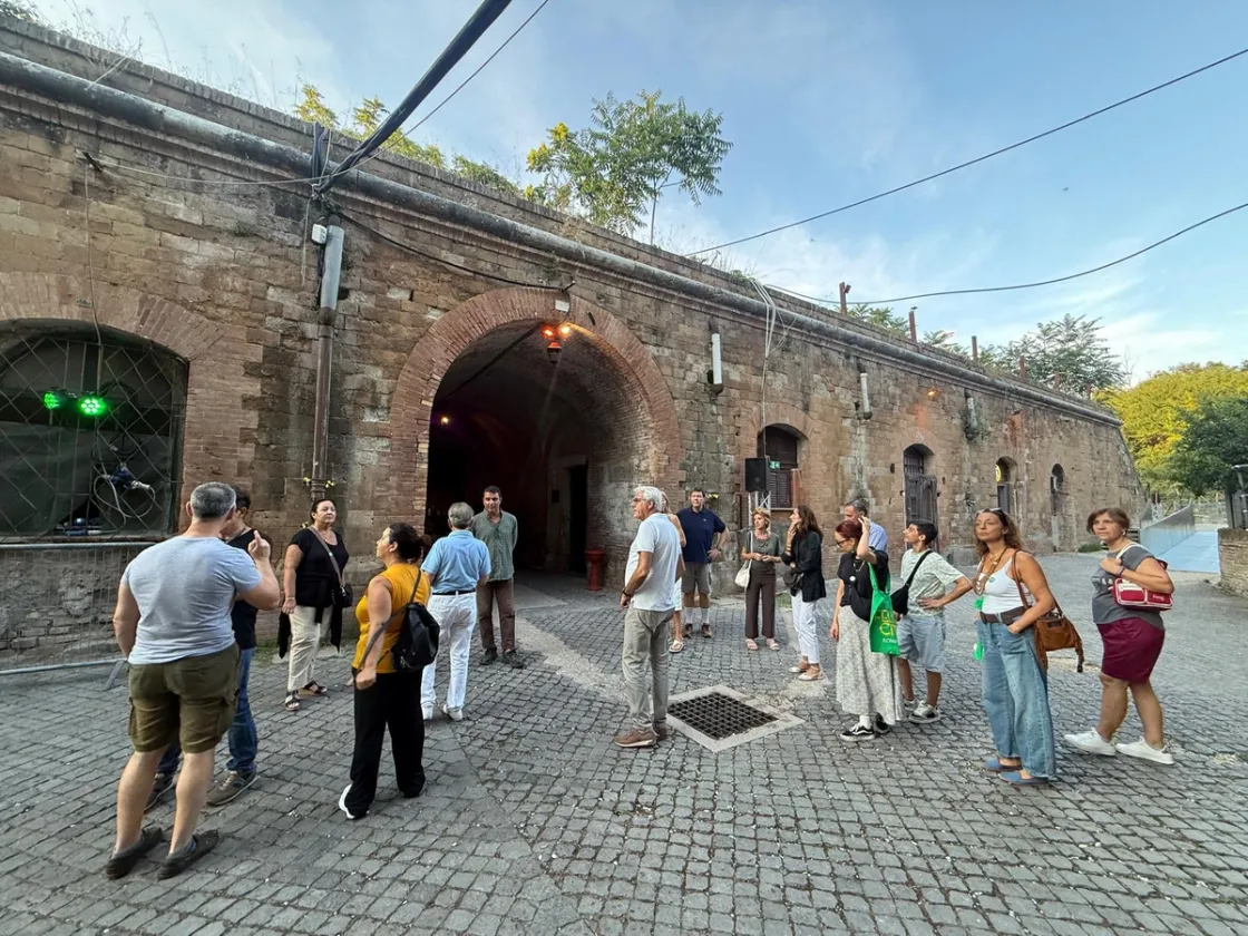 Un labirinto di gallerie nascoste, viaggio nei sotterranei di Forte Antenne