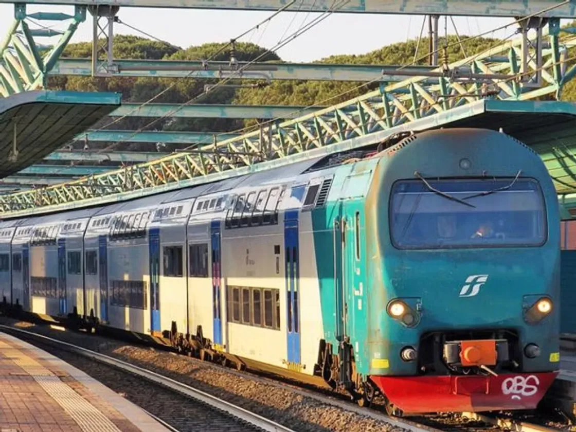 Guasto alla rotaia sulla ferrovia Roma-Viterbo, pendolari in difficoltà con ritardi e soppressioni