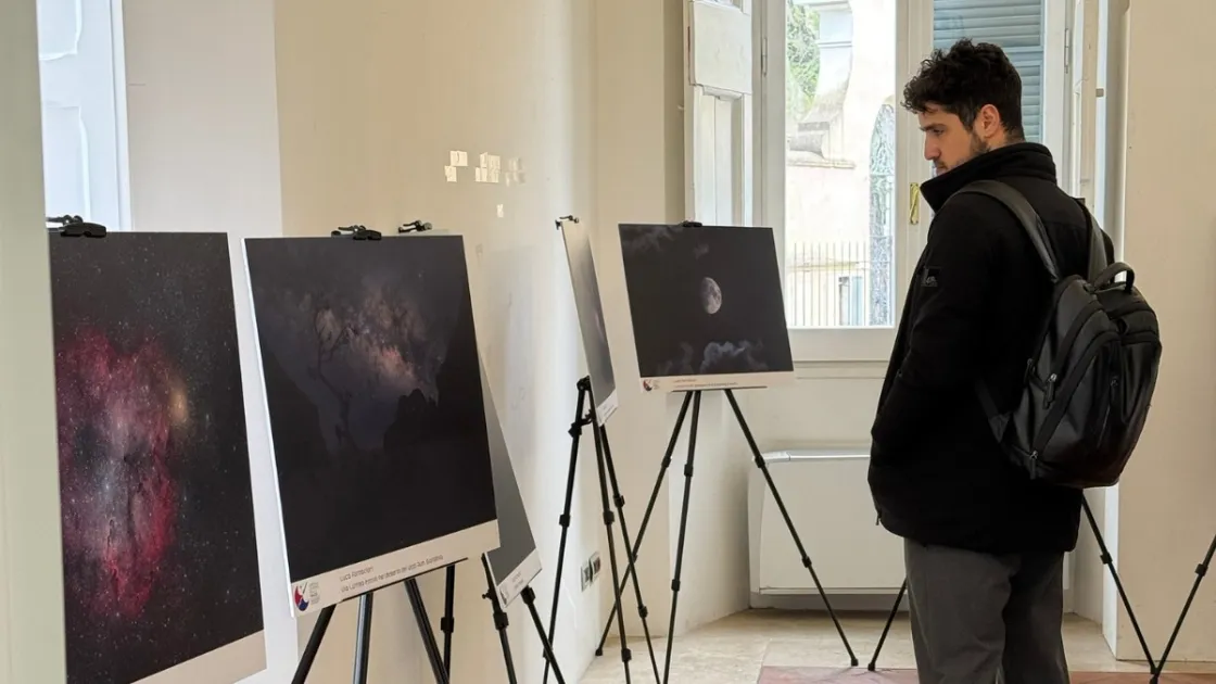 Noctis a Villa Altieri, la mostra fotografica di Luca Fornaciari accende i riflettori sull’aerospazio