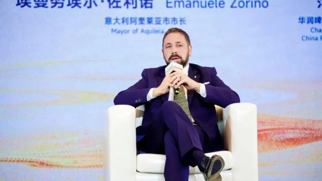 Il sindaco di Aquileia Emanuele Zorino (Foto agenzia Xinhua)