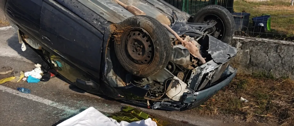 Tragico incidente ad Amaseno: auto si ribalta, muore un ragazzo di 22 anni sbalzato fuori dall'abitacolo