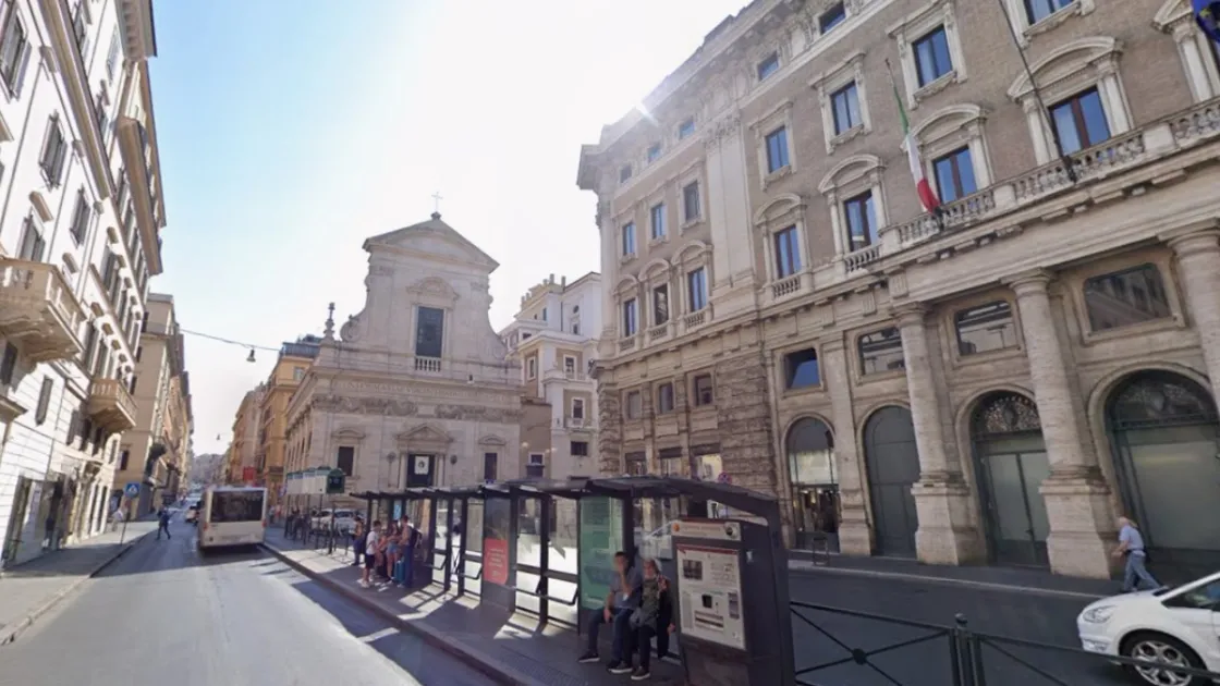 Largo Chigi (Google Maps)