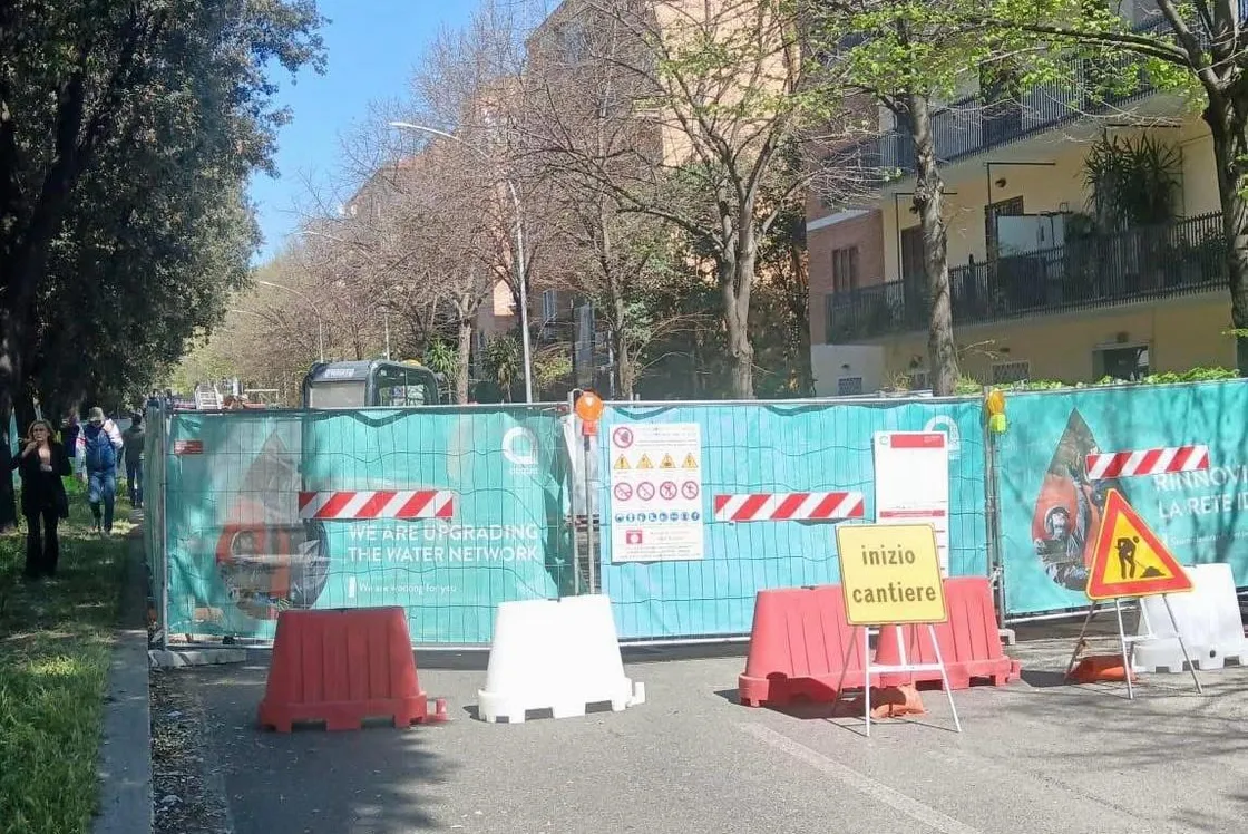 Colli Portuensi: strada chiusa dopo la voragine, come cambierà la viabilità 