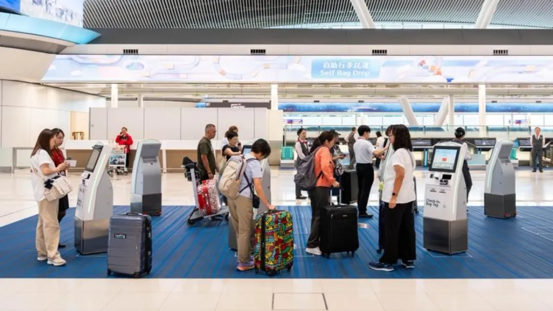 Aeroporto di Hong Kong (Fonte: agenzia Xinhua)