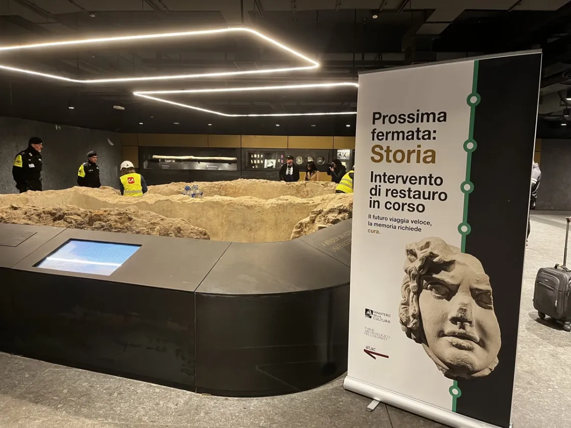 Alla stazione Colosseo della Metro C, restauri e lezione di storia alla stazione e l'intervento sul balneum romano