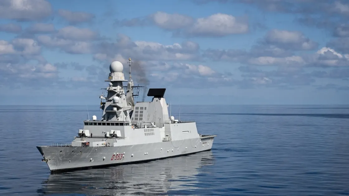 Cacciatorpediniere lanciamissili Andrea Doria (D 553) della Marina Militare italiana (Foto: Ministero della Difesa CC BY-NC-SA 4.0)