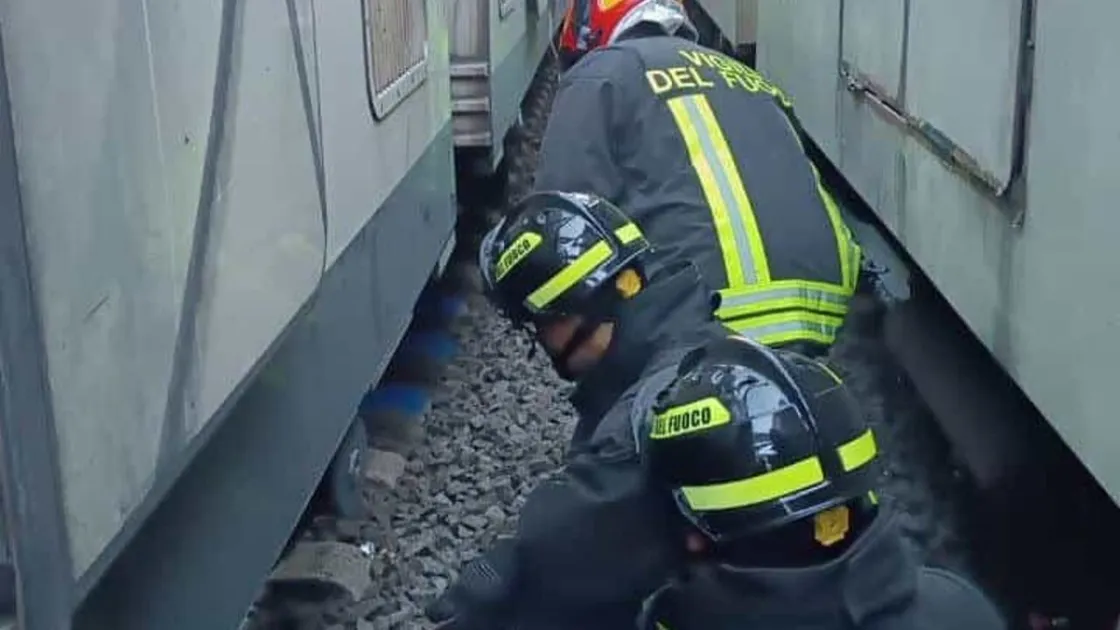 Metro B, uomo muore travolto da un treno a Garbatella: linea interrotta per ore