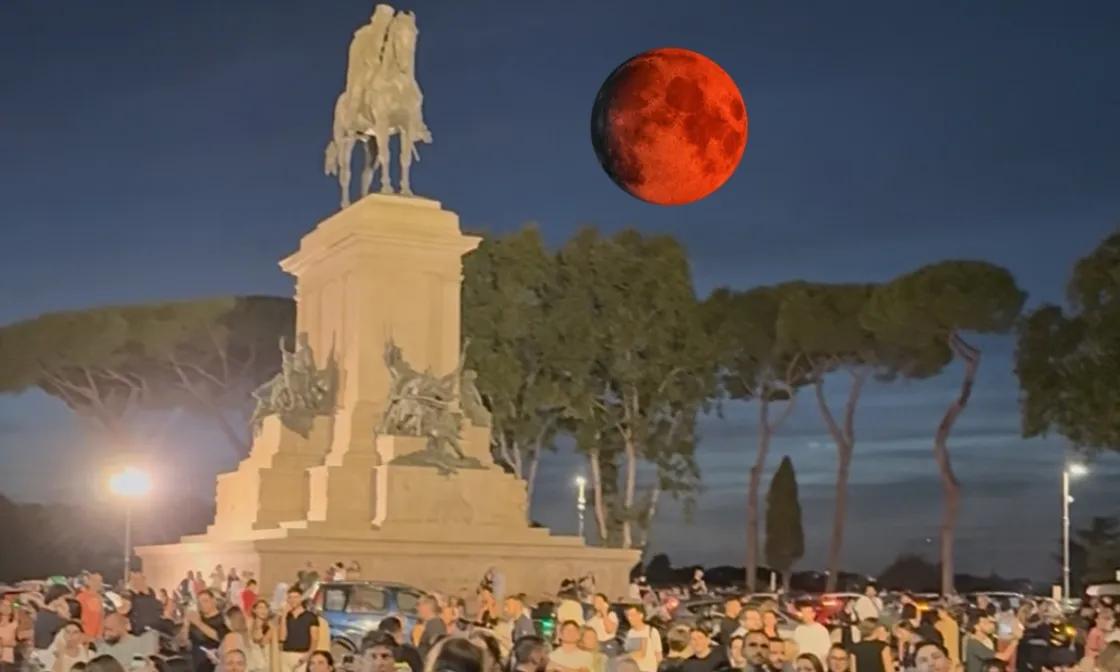 Stanotte la Luna di Sangue: dove seguire l’eclissi totale dai belvedere di Roma