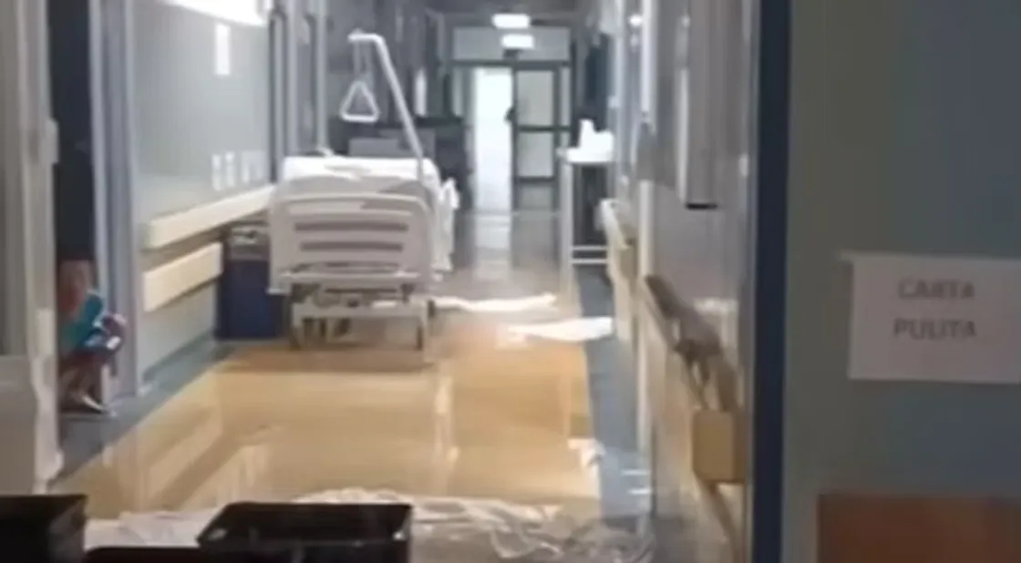 Grassi di Ostia allagato, polemiche contro la Regione: «Immagini drammatiche, Rocca intervenga»