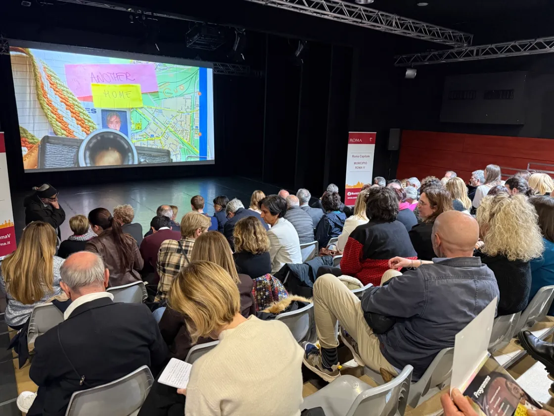 Da New York al Pigneto, il viaggio di Luce nei quartieri di Roma tra memoria e trasformazione: «Another Home», la prima miniserie del V municipio