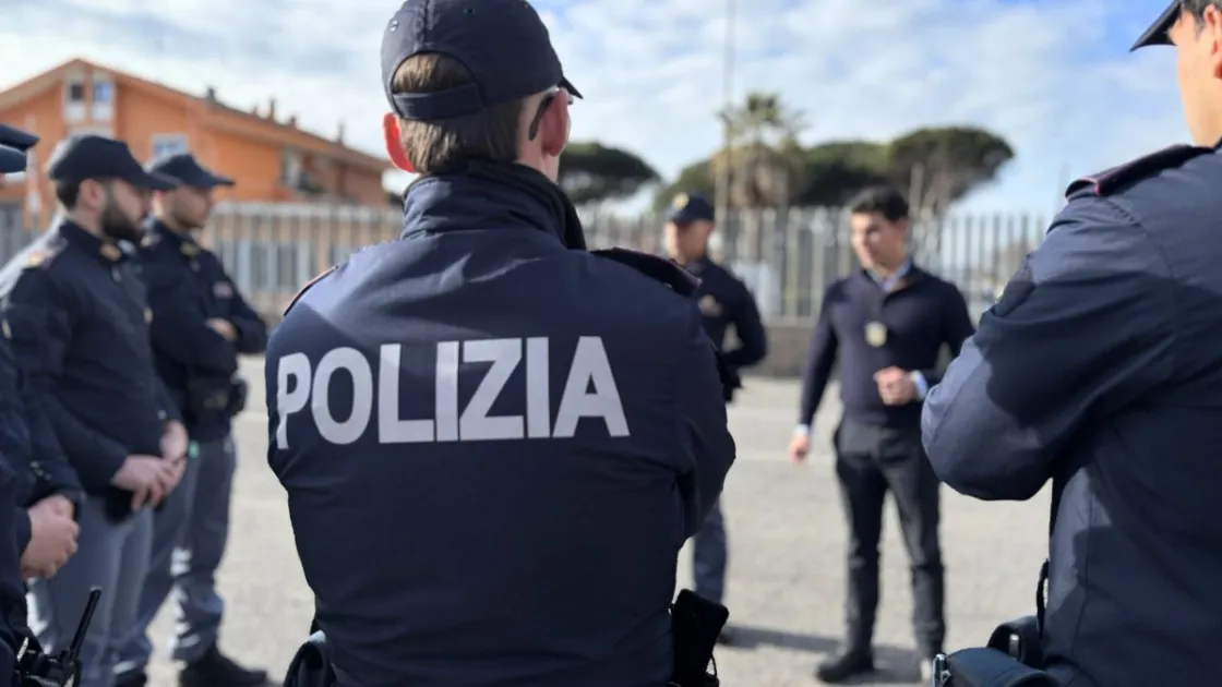 Controlli della Polizia a Ostia e sul litorale: 8 arresti e 10 denunce