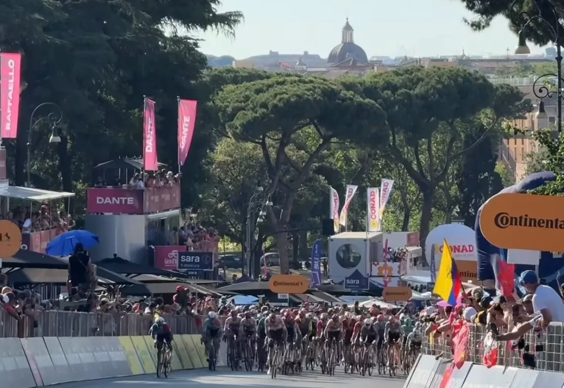 Giro d’Italia, Gualtieri rilancia: «Vogliamo continuare con Roma finale della corsa»