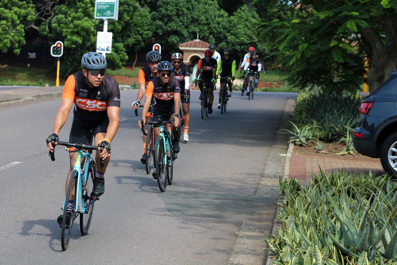 Club Pays Tribute to Cyclist Killed on m4 With Memorial Ride