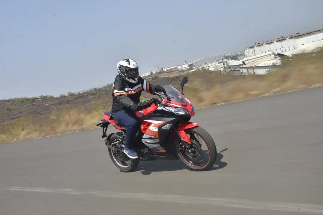 1500W On-Board Charger