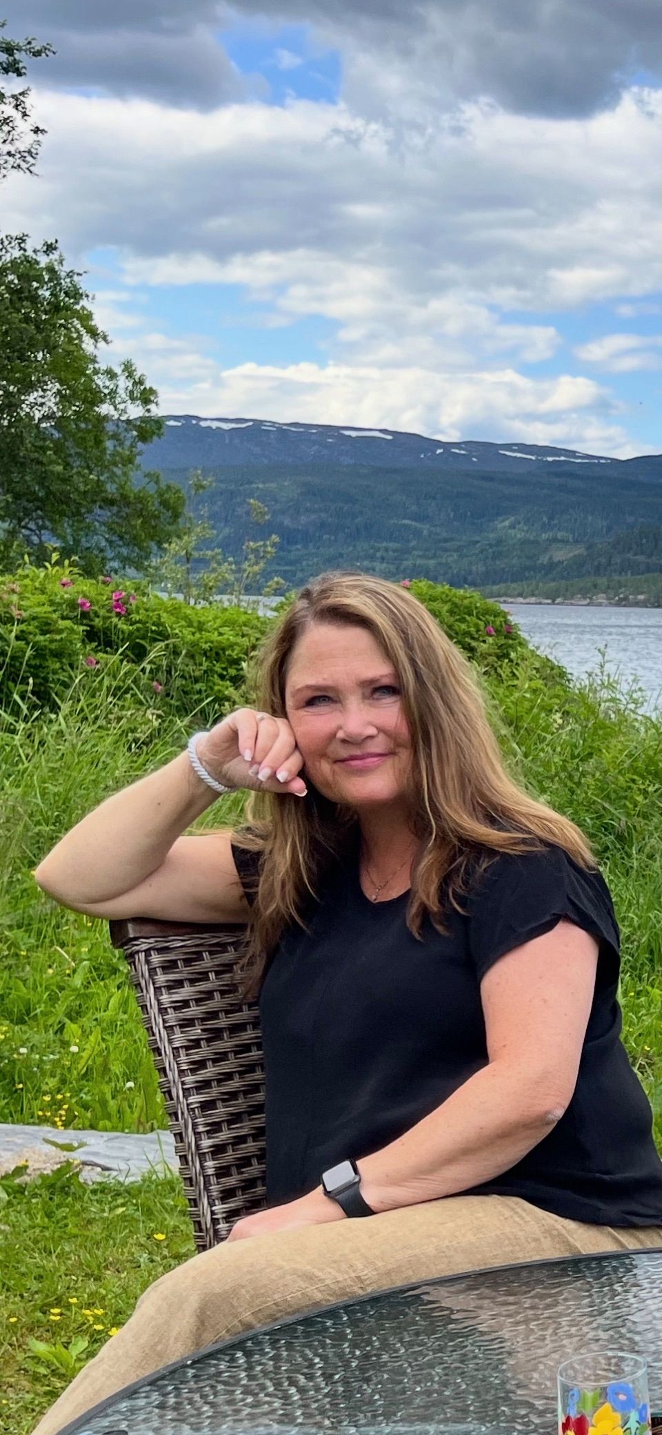 Elin Knudsen