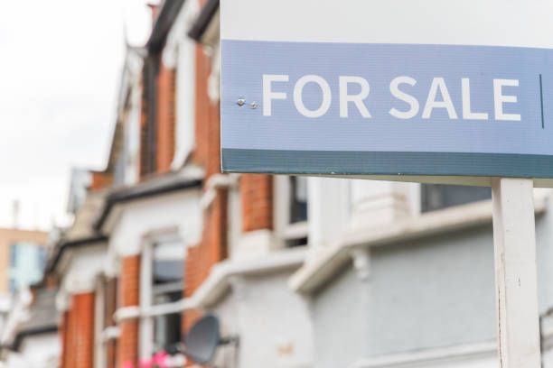 Billboards for Real Estate: Do They Work for Agents, Brokers, and Developers?