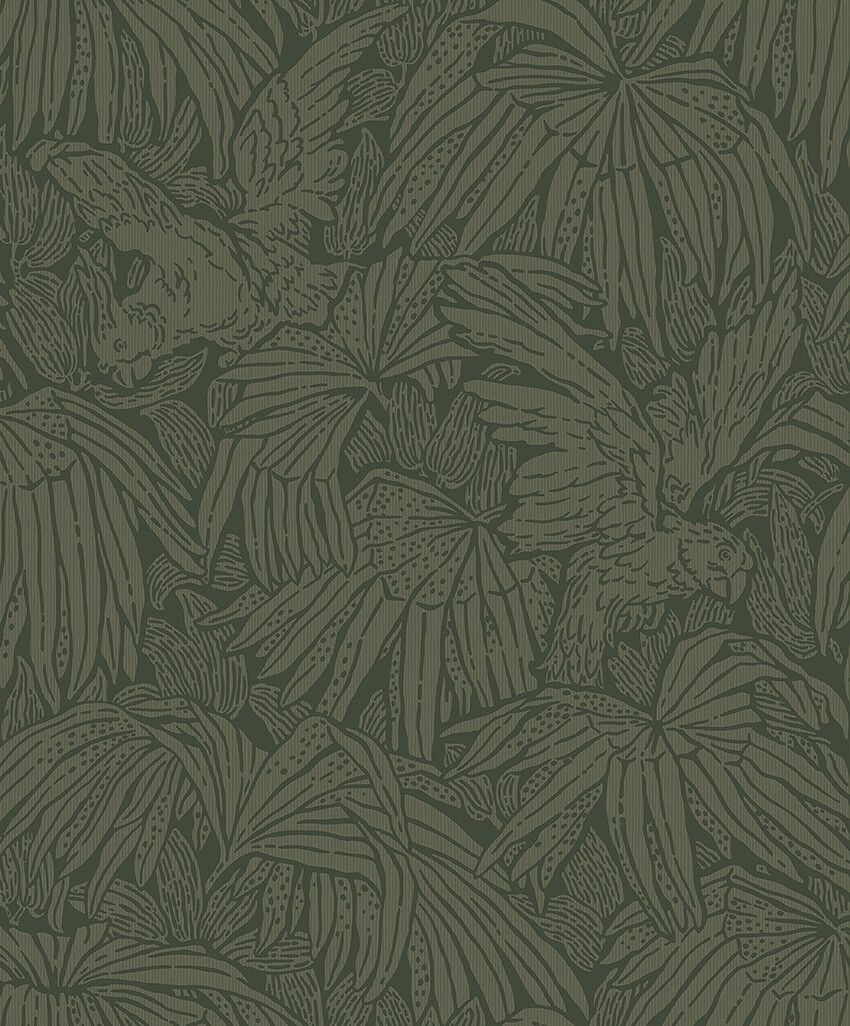 Hidden Parrot grön tapet med djur, botaniskt mönster i grön. Från kollektionen Treasured. Nonwoven-material med förskjuten passning. Passar i kök, hall och arbetsrum.