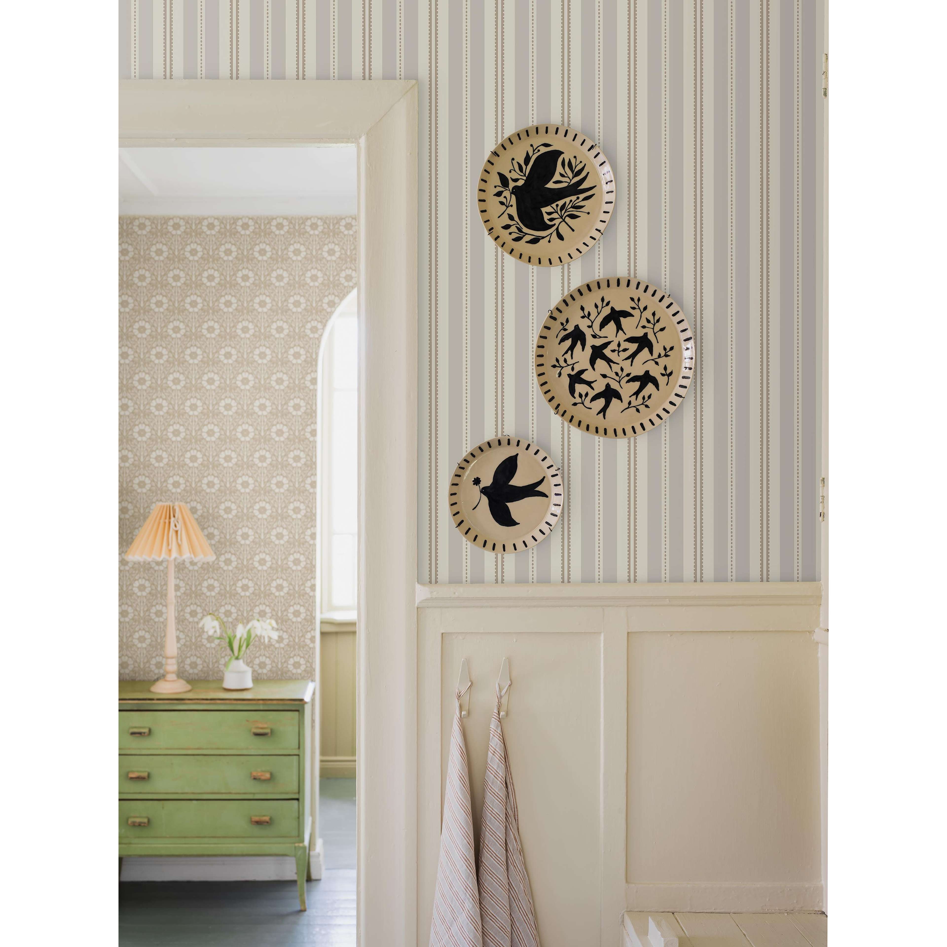 Hedda grå, tapet tapet med randigt mönster i grå. Från kollektionen Nordic Folk. Nonwoven-material. Passar i kök.​​​​‌﻿‍﻿​‍​‍‌‍﻿﻿‌﻿​‍‌‍‍‌‌‍‌﻿‌‍‍‌‌‍﻿‍​‍​‍​﻿‍‍​‍​‍‌﻿​﻿‌‍​‌‌‍﻿‍‌‍‍‌‌﻿‌​‌﻿‍‌​‍﻿‍‌‍‍‌‌‍﻿﻿​‍​‍​‍﻿​​‍​‍‌‍‍​‌﻿​‍‌‍‌‌‌‍‌‍​‍​‍​﻿‍‍​‍​‍‌‍‍​‌﻿‌​‌﻿‌​‌﻿​​‌﻿​﻿​﻿‍‍​‍﻿﻿​‍﻿﻿‌﻿‌﻿‌﻿‌﻿‌﻿‌﻿​‍﻿‍‌‍​﻿‌‍﻿﻿‌‍﻿​‌‍﻿﻿‌﻿​‍‌‍​‌‌‍﻿‌‌‍​‌​‍﻿‍‌﻿​﻿‌‍‌‌​‍﻿﻿‌﻿​﻿‌﻿‌​‌﻿‌‌‌‍‌​‌‍‍‌‌‍﻿﻿​‍﻿﻿‌‍‍‌‌‍﻿‍‌﻿‌​‌‍‌‌‌‍﻿‍‌﻿‌​​‍﻿﻿‌‍‌‌‌‍‌​‌‍‍‌‌﻿‌​​‍﻿﻿‌‍﻿‌‌‍﻿﻿‌‍‌​‌‍‌‌​﻿﻿‌‌﻿​​‌﻿​‍‌‍‌‌‌﻿​﻿‌‍‌‌‌‍﻿‍‌﻿‌​‌‍​‌‌﻿‌​‌‍‍‌‌‍﻿﻿‌‍﻿‍​﻿‍﻿‌‍‍‌‌‍‌​​﻿﻿‌‌‍‍‌‌‍﻿‌‌‍​‌‌‍‌﻿‌‍‌‌​‍﻿‌​﻿​​​﻿‌﻿​﻿​​​﻿‌‌​﻿‍​‌‍​‌​﻿‍‌​﻿‍​​﻿‌﻿​﻿​​‌‍‌‍‌‍‌​‌‍​‌‌‍‌‍​﻿‌​​﻿‌‌‌‍‌​​﻿‌​​﻿‌﻿​﻿​​​﻿​﻿‌‍​‌‌‍‌​‌‍​‌​﻿‌‍‌‍‌​‌‍​﻿​﻿​​‌‍‌‌‌‍‌‍​﻿‍‌‌‍‌‍‌‍‌​‌‍‌‌‌‍​﻿​﻿‍‌​﻿​‌​﻿​‌‌‍‌‍‌‍​﻿​‍﻿‌​﻿​﻿​﻿​‍​﻿​​​﻿​​‌﻿‍​​﻿​﻿​﻿​‍​﻿​​​﻿​​​‍﻿‌‌‍‍‍‌﻿​​‌‍‌﻿​﻿‍﻿‌﻿‌​‌﻿‍‌‌﻿​​‌‍‌‌​﻿﻿‌‌﻿​﻿‌‍​‌‌‍﻿‍‌‍‍‌‌﻿‌​‌﻿‍‌​‍﻿‍‌‍‍‌‌‍﻿‌‌‍​‌‌‍‌﻿‌‍‌‌‌​​‌‌﻿​﻿‌﻿​﻿‌‍‌‌‌﻿‌​​﻿‍﻿‌﻿​​‌‍​‌‌﻿‌​‌‍‍​​﻿﻿‌‌‍​‌‌‍﻿​‌﻿‌​‌‌‌​‌‍‌‌‌﻿‍​‌﻿‌​​﻿﻿﻿‌‍​‍‌‍​‌‌﻿​﻿‌‍‌‌‌‌‌‌‌﻿​‍‌‍﻿​​﻿﻿‌‌‍‍​‌﻿‌​‌﻿‌​‌﻿​​‌﻿​﻿​‍‌‌​﻿​﻿‌​​‌​‍‌‌​﻿​‍‌​‌‍​‍‌‌​﻿​‍‌​‌‍‌﻿‌﻿‌﻿‌﻿‌﻿‌﻿​‍﻿‍‌‍​﻿‌‍﻿﻿‌‍﻿​‌‍﻿﻿‌﻿​‍‌‍​‌‌‍﻿‌‌‍​‌​‍﻿‍‌﻿​﻿‌‍‌‌​‍‌‌​﻿​‍‌​‌‍‌﻿​﻿‌﻿‌​‌﻿‌‌‌‍‌​‌‍‍‌‌‍﻿﻿​‍‌‍‌‍‍‌‌‍‌​​﻿﻿‌‌‍‍‌‌‍﻿‌‌‍​‌‌‍‌﻿‌‍‌‌​‍﻿‌​﻿​​​﻿‌﻿​﻿​​​﻿‌‌​﻿‍​‌‍​‌​﻿‍‌​﻿‍​​﻿‌﻿​﻿​​‌‍‌‍‌‍‌​‌‍​‌‌‍‌‍​﻿‌​​﻿‌‌‌‍‌​​﻿‌​​﻿‌﻿​﻿​​​﻿​﻿‌‍​‌‌‍‌​‌‍​‌​﻿‌‍‌‍‌​‌‍​﻿​﻿​​‌‍‌‌‌‍‌‍​﻿‍‌‌‍‌‍‌‍‌​‌‍‌‌‌‍​﻿​﻿‍‌​﻿​‌​﻿​‌‌‍‌‍‌‍​﻿​‍﻿‌​﻿​﻿​﻿​‍​﻿​​​﻿​​‌﻿‍​​﻿​﻿​﻿​‍​﻿​​​﻿​​​‍﻿‌‌‍‍‍‌﻿​​‌‍‌﻿​‍‌‍‌﻿‌​‌﻿‍‌‌﻿​​‌‍‌‌​﻿﻿‌‌﻿​﻿‌‍​‌‌‍﻿‍‌‍‍‌‌﻿‌​‌﻿‍‌​‍﻿‍‌‍‍‌‌‍﻿‌‌‍​‌‌‍‌﻿‌‍‌‌‌​​‌‌﻿​﻿‌﻿​﻿‌‍‌‌‌﻿‌​​‍‌‍‌﻿​​‌‍​‌‌﻿‌​‌‍‍​​﻿﻿‌‌‍​‌‌‍﻿​‌﻿‌​‌‌‌​‌‍‌‌‌﻿‍​‌﻿‌​​‍‌‍‌﻿​​‌‍‌‌‌﻿​‍‌﻿​﻿‌﻿​​‌‍‌‌‌‍​﻿‌﻿‌​‌‍‍‌‌﻿‌‍‌‍‌‌​﻿﻿‌‌﻿​​‌﻿‌‌‌‍​‍‌‍﻿​‌‍‍‌‌﻿​﻿‌‍‍​‌‍‌‌‌‍‌​​‍​‍‌﻿﻿‌