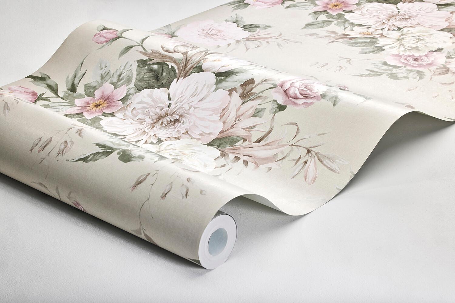 Floral Charm tapet tapet med blommigt mönster i beige. Från kollektionen Dreamy Escape. Nonwoven-material med förskjuten passning. Passar i vardagsrum och matsal.
