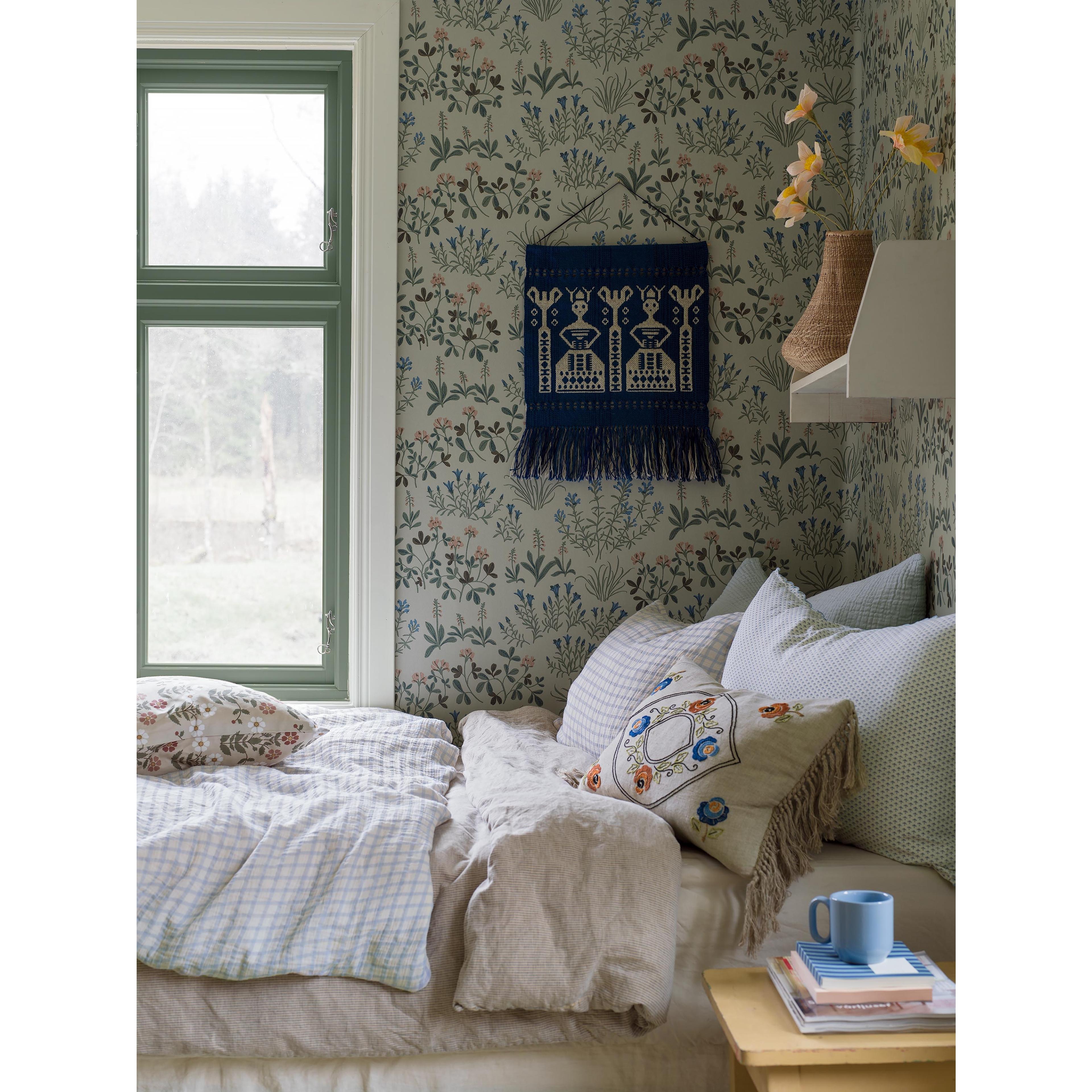 Noras Äng grön, tapet tapet med blommigt, naturochlandskap mönster i grön. Från kollektionen Nordic Folk. Nonwoven-material med förskjuten passning. Passar i sovrum.​​​​‌﻿‍﻿​‍​‍‌‍﻿﻿‌﻿​‍‌‍‍‌‌‍‌﻿‌‍‍‌‌‍﻿‍​‍​‍​﻿‍‍​‍​‍‌﻿​﻿‌‍​‌‌‍﻿‍‌‍‍‌‌﻿‌​‌﻿‍‌​‍﻿‍‌‍‍‌‌‍﻿﻿​‍​‍​‍﻿​​‍​‍‌‍‍​‌﻿​‍‌‍‌‌‌‍‌‍​‍​‍​﻿‍‍​‍​‍‌‍‍​‌﻿‌​‌﻿‌​‌﻿​​‌﻿​﻿​﻿‍‍​‍﻿﻿​‍﻿﻿‌﻿‌﻿‌﻿‌﻿‌﻿‌﻿​‍﻿‍‌‍​﻿‌‍﻿﻿‌‍﻿​‌‍﻿﻿‌﻿​‍‌‍​‌‌‍﻿‌‌‍​‌​‍﻿‍‌﻿​﻿‌‍‌‌​‍﻿﻿‌﻿​﻿‌﻿‌​‌﻿‌‌‌‍‌​‌‍‍‌‌‍﻿﻿​‍﻿﻿‌‍‍‌‌‍﻿‍‌﻿‌​‌‍‌‌‌‍﻿‍‌﻿‌​​‍﻿﻿‌‍‌‌‌‍‌​‌‍‍‌‌﻿‌​​‍﻿﻿‌‍﻿‌‌‍﻿﻿‌‍‌​‌‍‌‌​﻿﻿‌‌﻿​​‌﻿​‍‌‍‌‌‌﻿​﻿‌‍‌‌‌‍﻿‍‌﻿‌​‌‍​‌‌﻿‌​‌‍‍‌‌‍﻿﻿‌‍﻿‍​﻿‍﻿‌‍‍‌‌‍‌​​﻿﻿‌‌‍‍‌‌‍﻿‌‌‍​‌‌‍‌﻿‌‍‌‌​‍﻿‌​﻿​​‌‍‌​​﻿​‍​﻿​‍‌‍​‍​﻿​﻿​﻿‌‌‌‍​‌​﻿‌‌​﻿​‌‌‍​‌​﻿‌‍‌‍​‌​﻿‌‍‌‍‌‌‌‍‌​​﻿‌‌‌‍​‍‌‍‌‍‌‍‌‍‌‍‌​​﻿​​​﻿‌​​﻿‌﻿​﻿‍​​﻿​﻿‌‍​﻿​﻿​﻿​﻿‌﻿‌‍‌‌​﻿‍​​﻿​‍‌‍‌‍‌‍‌‌‌‍​‌​﻿‍‌​﻿​​‌‍‌‌‌‍​﻿‌‍‌‌​‍﻿‌​﻿​﻿​﻿​‍​﻿​​​﻿​​‌﻿‍​​﻿​﻿​﻿​‍​﻿​​​﻿​​​‍﻿‌‌‍‍‍‌﻿​​‌‍‌﻿​﻿‍﻿‌﻿‌​‌﻿‍‌‌﻿​​‌‍‌‌​﻿﻿‌‌﻿​﻿‌‍​‌‌‍﻿‍‌‍‍‌‌﻿‌​‌﻿‍‌​‍﻿‍‌‍‍‌‌‍﻿‌‌‍​‌‌‍‌﻿‌‍‌‌‌​​‌‌﻿​﻿‌﻿​﻿‌‍‌‌‌﻿‌​​﻿‍﻿‌﻿​​‌‍​‌‌﻿‌​‌‍‍​​﻿﻿‌‌‍​‌‌‍﻿​‌﻿‌​‌‌‌​‌‍‌‌‌﻿‍​‌﻿‌​​﻿﻿﻿‌‍​‍‌‍​‌‌﻿​﻿‌‍‌‌‌‌‌‌‌﻿​‍‌‍﻿​​﻿﻿‌‌‍‍​‌﻿‌​‌﻿‌​‌﻿​​‌﻿​﻿​‍‌‌​﻿​﻿‌​​‌​‍‌‌​﻿​‍‌​‌‍​‍‌‌​﻿​‍‌​‌‍‌﻿‌﻿‌﻿‌﻿‌﻿‌﻿​‍﻿‍‌‍​﻿‌‍﻿﻿‌‍﻿​‌‍﻿﻿‌﻿​‍‌‍​‌‌‍﻿‌‌‍​‌​‍﻿‍‌﻿​﻿‌‍‌‌​‍‌‌​﻿​‍‌​‌‍‌﻿​﻿‌﻿‌​‌﻿‌‌‌‍‌​‌‍‍‌‌‍﻿﻿​‍‌‍‌‍‍‌‌‍‌​​﻿﻿‌‌‍‍‌‌‍﻿‌‌‍​‌‌‍‌﻿‌‍‌‌​‍﻿‌​﻿​​‌‍‌​​﻿​‍​﻿​‍‌‍​‍​﻿​﻿​﻿‌‌‌‍​‌​﻿‌‌​﻿​‌‌‍​‌​﻿‌‍‌‍​‌​﻿‌‍‌‍‌‌‌‍‌​​﻿‌‌‌‍​‍‌‍‌‍‌‍‌‍‌‍‌​​﻿​​​﻿‌​​﻿‌﻿​﻿‍​​﻿​﻿‌‍​﻿​﻿​﻿​﻿‌﻿‌‍‌‌​﻿‍​​﻿​‍‌‍‌‍‌‍‌‌‌‍​‌​﻿‍‌​﻿​​‌‍‌‌‌‍​﻿‌‍‌‌​‍﻿‌​﻿​﻿​﻿​‍​﻿​​​﻿​​‌﻿‍​​﻿​﻿​﻿​‍​﻿​​​﻿​​​‍﻿‌‌‍‍‍‌﻿​​‌‍‌﻿​‍‌‍‌﻿‌​‌﻿‍‌‌﻿​​‌‍‌‌​﻿﻿‌‌﻿​﻿‌‍​‌‌‍﻿‍‌‍‍‌‌﻿‌​‌﻿‍‌​‍﻿‍‌‍‍‌‌‍﻿‌‌‍​‌‌‍‌﻿‌‍‌‌‌​​‌‌﻿​﻿‌﻿​﻿‌‍‌‌‌﻿‌​​‍‌‍‌﻿​​‌‍​‌‌﻿‌​‌‍‍​​﻿﻿‌‌‍​‌‌‍﻿​‌﻿‌​‌‌‌​‌‍‌‌‌﻿‍​‌﻿‌​​‍‌‍‌﻿​​‌‍‌‌‌﻿​‍‌﻿​﻿‌﻿​​‌‍‌‌‌‍​﻿‌﻿‌​‌‍‍‌‌﻿‌‍‌‍‌‌​﻿﻿‌‌﻿​​‌﻿‌‌‌‍​‍‌‍﻿​‌‍‍‌‌﻿​﻿‌‍‍​‌‍‌‌‌‍‌​​‍​‍‌﻿﻿‌