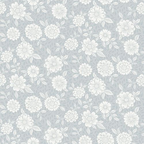 Lizette tapet med blommigt mönster i blå. Från kollektionen skogsgläntan. Nonwoven-material med rak passning. Passar i vardagsrum, sovrum och matsal.