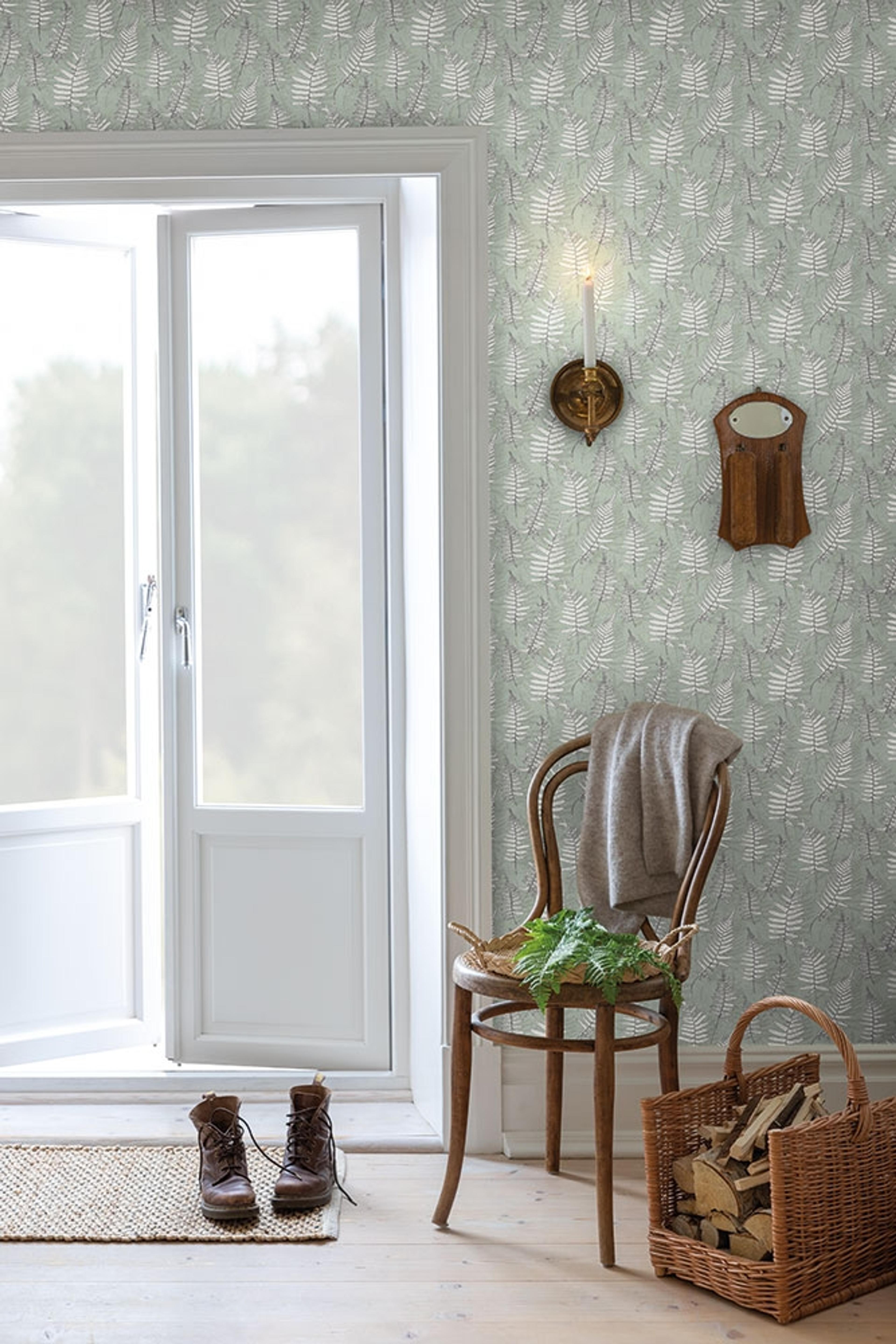 Stensöta tapet med botaniskt mönster i grön. Från kollektionen skogsgläntan. Nonwoven-material med rak passning. Passar i vardagsrum, sovrum och matsal.​​​​‌﻿‍﻿​‍​‍‌‍﻿﻿‌﻿​‍‌‍‍‌‌‍‌﻿‌‍‍‌‌‍﻿‍​‍​‍​﻿‍‍​‍​‍‌﻿​﻿‌‍​‌‌‍﻿‍‌‍‍‌‌﻿‌​‌﻿‍‌​‍﻿‍‌‍‍‌‌‍﻿﻿​‍​‍​‍﻿​​‍​‍‌‍‍​‌﻿​‍‌‍‌‌‌‍‌‍​‍​‍​﻿‍‍​‍​‍‌‍‍​‌﻿‌​‌﻿‌​‌﻿​​‌﻿​﻿​﻿‍‍​‍﻿﻿​‍﻿﻿‌﻿‌﻿‌﻿‌﻿‌﻿‌﻿​‍﻿‍‌‍​﻿‌‍﻿﻿‌‍﻿​‌‍﻿﻿‌﻿​‍‌‍​‌‌‍﻿‌‌‍​‌​‍﻿‍‌﻿​﻿‌‍‌‌​‍﻿﻿‌﻿​﻿‌﻿‌​‌﻿‌‌‌‍‌​‌‍‍‌‌‍﻿﻿​‍﻿﻿‌‍‍‌‌‍﻿‍‌﻿‌​‌‍‌‌‌‍﻿‍‌﻿‌​​‍﻿﻿‌‍‌‌‌‍‌​‌‍‍‌‌﻿‌​​‍﻿﻿‌‍﻿‌‌‍﻿﻿‌‍‌​‌‍‌‌​﻿﻿‌‌﻿​​‌﻿​‍‌‍‌‌‌﻿​﻿‌‍‌‌‌‍﻿‍‌﻿‌​‌‍​‌‌﻿‌​‌‍‍‌‌‍﻿﻿‌‍﻿‍​﻿‍﻿‌‍‍‌‌‍‌​​﻿﻿‌‌‍‍‌‌‍﻿‌‌‍​‌‌‍‌﻿‌‍‌‌​‍﻿‌​﻿​‍​﻿‍​‌‍‌‌‌‍‌​‌‍​‍​﻿‍​‌‍​‌​﻿‍‌​﻿​﻿‌‍‌‍​﻿​​​﻿‌​​﻿​﻿‌‍​‍‌‍​‍​﻿​​​﻿​​​﻿‍​​﻿‌​‌‍‌‌​﻿​‍​﻿​‌​﻿‌‍​﻿​﻿​﻿‌‍‌‍‌‍​﻿‌﻿‌‍​﻿​﻿​﻿‌‍​﻿​﻿‌​​﻿‌​​﻿​‌​﻿​‍​﻿‍‌‌‍‌​‌‍​‌​﻿​‍​﻿​‌​﻿‌‌​‍﻿‌​﻿‌‍​﻿‌‍​﻿‌﻿‌﻿‍​​﻿​‌​﻿​​​﻿​​​﻿​​​‍﻿‌‌‍‍‍‌﻿​​‌‍‌﻿​﻿‍﻿‌﻿‌​‌﻿‍‌‌﻿​​‌‍‌‌​﻿﻿‌‌﻿​﻿‌‍​‌‌‍﻿‍‌‍‍‌‌﻿‌​‌﻿‍‌​‍﻿‍‌‍‍‌‌‍﻿‌‌‍​‌‌‍‌﻿‌‍‌‌‌​​‌‌﻿​﻿‌﻿​﻿‌‍‌‌‌﻿‌​​﻿‍﻿‌﻿​​‌‍​‌‌﻿‌​‌‍‍​​﻿﻿‌‌‍​‌‌‍﻿​‌﻿‌​‌‌‌​‌‍‌‌‌﻿‍​‌﻿‌​​﻿﻿﻿‌‍​‍‌‍​‌‌﻿​﻿‌‍‌‌‌‌‌‌‌﻿​‍‌‍﻿​​﻿﻿‌‌‍‍​‌﻿‌​‌﻿‌​‌﻿​​‌﻿​﻿​‍‌‌​﻿​﻿‌​​‌​‍‌‌​﻿​‍‌​‌‍​‍‌‌​﻿​‍‌​‌‍‌﻿‌﻿‌﻿‌﻿‌﻿‌﻿​‍﻿‍‌‍​﻿‌‍﻿﻿‌‍﻿​‌‍﻿﻿‌﻿​‍‌‍​‌‌‍﻿‌‌‍​‌​‍﻿‍‌﻿​﻿‌‍‌‌​‍‌‌​﻿​‍‌​‌‍‌﻿​﻿‌﻿‌​‌﻿‌‌‌‍‌​‌‍‍‌‌‍﻿﻿​‍‌‍‌‍‍‌‌‍‌​​﻿﻿‌‌‍‍‌‌‍﻿‌‌‍​‌‌‍‌﻿‌‍‌‌​‍﻿‌​﻿​‍​﻿‍​‌‍‌‌‌‍‌​‌‍​‍​﻿‍​‌‍​‌​﻿‍‌​﻿​﻿‌‍‌‍​﻿​​​﻿‌​​﻿​﻿‌‍​‍‌‍​‍​﻿​​​﻿​​​﻿‍​​﻿‌​‌‍‌‌​﻿​‍​﻿​‌​﻿‌‍​﻿​﻿​﻿‌‍‌‍‌‍​﻿‌﻿‌‍​﻿​﻿​﻿‌‍​﻿​﻿‌​​﻿‌​​﻿​‌​﻿​‍​﻿‍‌‌‍‌​‌‍​‌​﻿​‍​﻿​‌​﻿‌‌​‍﻿‌​﻿‌‍​﻿‌‍​﻿‌﻿‌﻿‍​​﻿​‌​﻿​​​﻿​​​﻿​​​‍﻿‌‌‍‍‍‌﻿​​‌‍‌﻿​‍‌‍‌﻿‌​‌﻿‍‌‌﻿​​‌‍‌‌​﻿﻿‌‌﻿​﻿‌‍​‌‌‍﻿‍‌‍‍‌‌﻿‌​‌﻿‍‌​‍﻿‍‌‍‍‌‌‍﻿‌‌‍​‌‌‍‌﻿‌‍‌‌‌​​‌‌﻿​﻿‌﻿​﻿‌‍‌‌‌﻿‌​​‍‌‍‌﻿​​‌‍​‌‌﻿‌​‌‍‍​​﻿﻿‌‌‍​‌‌‍﻿​‌﻿‌​‌‌‌​‌‍‌‌‌﻿‍​‌﻿‌​​‍‌‍‌﻿​​‌‍‌‌‌﻿​‍‌﻿​﻿‌﻿​​‌‍‌‌‌‍​﻿‌﻿‌​‌‍‍‌‌﻿‌‍‌‍‌‌​﻿﻿‌‌﻿​​‌﻿‌‌‌‍​‍‌‍﻿​‌‍‍‌‌﻿​﻿‌‍‍​‌‍‌‌‌‍‌​​‍​‍‌﻿﻿‌