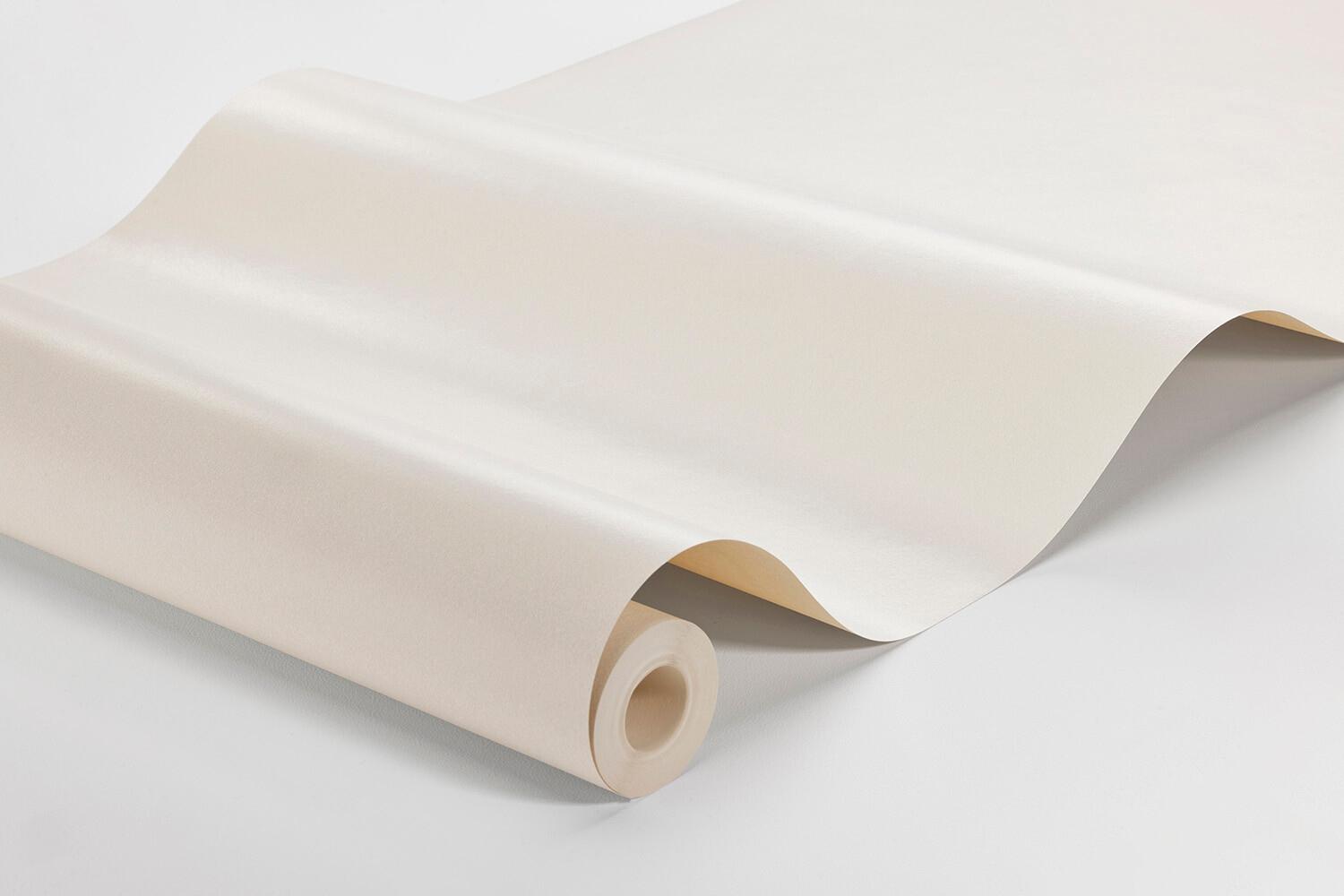 Dover Sand tapet enfärgad i beige. Från kollektionen Pigment. Nonwoven-material.