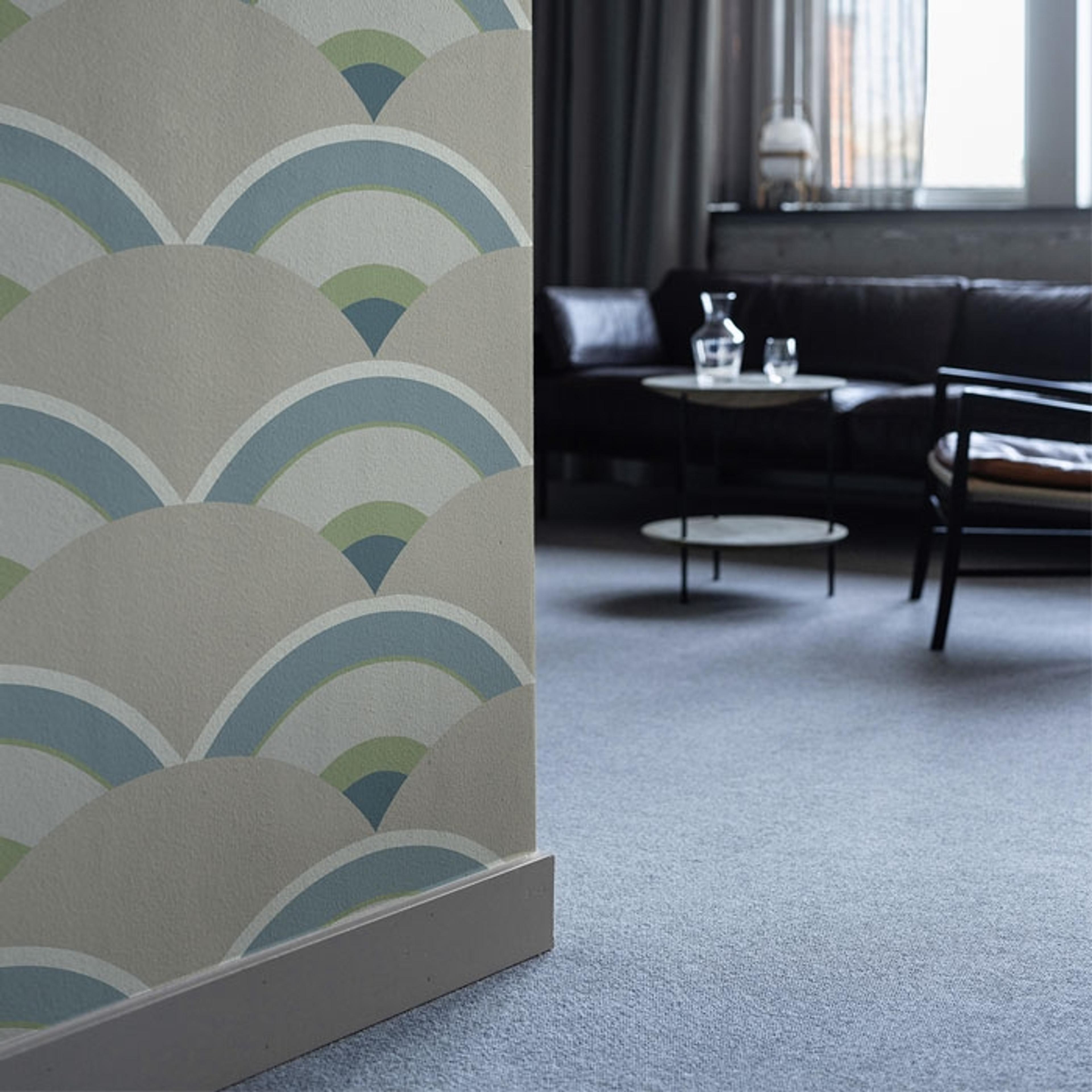 Design no 2 Blå/Silver tapet med grafiskt, retro mönster i blå. Från kollektionen Limited Edition 2023. Nonwoven-material med rak passning.​​​​‌﻿‍﻿​‍​‍‌‍﻿﻿‌﻿​‍‌‍‍‌‌‍‌﻿‌‍‍‌‌‍﻿‍​‍​‍​﻿‍‍​‍​‍‌﻿​﻿‌‍​‌‌‍﻿‍‌‍‍‌‌﻿‌​‌﻿‍‌​‍﻿‍‌‍‍‌‌‍﻿﻿​‍​‍​‍﻿​​‍​‍‌‍‍​‌﻿​‍‌‍‌‌‌‍‌‍​‍​‍​﻿‍‍​‍​‍‌‍‍​‌﻿‌​‌﻿‌​‌﻿​​‌﻿​﻿​﻿‍‍​‍﻿﻿​‍﻿﻿‌﻿‌﻿‌﻿‌﻿‌﻿‌﻿​‍﻿‍‌‍​﻿‌‍﻿﻿‌‍﻿​‌‍﻿﻿‌﻿​‍‌‍​‌‌‍﻿‌‌‍​‌​‍﻿‍‌﻿​﻿‌‍‌‌​‍﻿﻿‌﻿​﻿‌﻿‌​‌﻿‌‌‌‍‌​‌‍‍‌‌‍﻿﻿​‍﻿﻿‌‍‍‌‌‍﻿‍‌﻿‌​‌‍‌‌‌‍﻿‍‌﻿‌​​‍﻿﻿‌‍‌‌‌‍‌​‌‍‍‌‌﻿‌​​‍﻿﻿‌‍﻿‌‌‍﻿﻿‌‍‌​‌‍‌‌​﻿﻿‌‌﻿​​‌﻿​‍‌‍‌‌‌﻿​﻿‌‍‌‌‌‍﻿‍‌﻿‌​‌‍​‌‌﻿‌​‌‍‍‌‌‍﻿﻿‌‍﻿‍​﻿‍﻿‌‍‍‌‌‍‌​​﻿﻿‌‌‍‍‌‌‍﻿‌‌‍​‌‌‍‌﻿‌‍‌‌​‍﻿‌​﻿‌​​﻿‌​​﻿​‍​﻿‌﻿‌‍​‍​﻿‌‌​﻿‌‌‌‍​﻿​﻿‌​‌‍‌‍​﻿‌‍​﻿​​​﻿​​​﻿‍​​﻿‌‌‌‍‌‍‌‍‌‌​﻿‌﻿‌‍‌‌​﻿​﻿‌‍​‌‌‍​‌‌‍​‌‌‍‌‌​﻿‌‍​﻿‌﻿‌‍​﻿​﻿​‌‌‍‌‌​﻿‌‍​﻿​‌‌‍​‌​﻿​﻿​﻿‌‍​﻿‌​​﻿​﻿​﻿​‍​﻿‌‍‌‍‌‍​﻿​‍​‍﻿‌​﻿‌﻿​﻿​​​﻿​​‌﻿‍​​﻿‌﻿​﻿​​​﻿​​​‍﻿‌‌‍‍‍‌﻿​​‌‍‌﻿​﻿‍﻿‌﻿‌​‌﻿‍‌‌﻿​​‌‍‌‌​﻿﻿‌‌﻿​﻿‌‍​‌‌‍﻿‍‌‍‍‌‌﻿‌​‌﻿‍‌​‍﻿‍‌‍‍‌‌‍﻿‌‌‍​‌‌‍‌﻿‌‍‌‌‌​​‌‌﻿​﻿‌﻿​﻿‌‍‌‌‌﻿‌​​﻿‍﻿‌﻿​​‌‍​‌‌﻿‌​‌‍‍​​﻿﻿‌‌‍​‌‌‍﻿​‌﻿‌​‌‌‌​‌‍‌‌‌﻿‍​‌﻿‌​​﻿﻿﻿‌‍​‍‌‍​‌‌﻿​﻿‌‍‌‌‌‌‌‌‌﻿​‍‌‍﻿​​﻿﻿‌‌‍‍​‌﻿‌​‌﻿‌​‌﻿​​‌﻿​﻿​‍‌‌​﻿​﻿‌​​‌​‍‌‌​﻿​‍‌​‌‍​‍‌‌​﻿​‍‌​‌‍‌﻿‌﻿‌﻿‌﻿‌﻿‌﻿​‍﻿‍‌‍​﻿‌‍﻿﻿‌‍﻿​‌‍﻿﻿‌﻿​‍‌‍​‌‌‍﻿‌‌‍​‌​‍﻿‍‌﻿​﻿‌‍‌‌​‍‌‌​﻿​‍‌​‌‍‌﻿​﻿‌﻿‌​‌﻿‌‌‌‍‌​‌‍‍‌‌‍﻿﻿​‍‌‍‌‍‍‌‌‍‌​​﻿﻿‌‌‍‍‌‌‍﻿‌‌‍​‌‌‍‌﻿‌‍‌‌​‍﻿‌​﻿‌​​﻿‌​​﻿​‍​﻿‌﻿‌‍​‍​﻿‌‌​﻿‌‌‌‍​﻿​﻿‌​‌‍‌‍​﻿‌‍​﻿​​​﻿​​​﻿‍​​﻿‌‌‌‍‌‍‌‍‌‌​﻿‌﻿‌‍‌‌​﻿​﻿‌‍​‌‌‍​‌‌‍​‌‌‍‌‌​﻿‌‍​﻿‌﻿‌‍​﻿​﻿​‌‌‍‌‌​﻿‌‍​﻿​‌‌‍​‌​﻿​﻿​﻿‌‍​﻿‌​​﻿​﻿​﻿​‍​﻿‌‍‌‍‌‍​﻿​‍​‍﻿‌​﻿‌﻿​﻿​​​﻿​​‌﻿‍​​﻿‌﻿​﻿​​​﻿​​​‍﻿‌‌‍‍‍‌﻿​​‌‍‌﻿​‍‌‍‌﻿‌​‌﻿‍‌‌﻿​​‌‍‌‌​﻿﻿‌‌﻿​﻿‌‍​‌‌‍﻿‍‌‍‍‌‌﻿‌​‌﻿‍‌​‍﻿‍‌‍‍‌‌‍﻿‌‌‍​‌‌‍‌﻿‌‍‌‌‌​​‌‌﻿​﻿‌﻿​﻿‌‍‌‌‌﻿‌​​‍‌‍‌﻿​​‌‍​‌‌﻿‌​‌‍‍​​﻿﻿‌‌‍​‌‌‍﻿​‌﻿‌​‌‌‌​‌‍‌‌‌﻿‍​‌﻿‌​​‍‌‍‌﻿​​‌‍‌‌‌﻿​‍‌﻿​﻿‌﻿​​‌‍‌‌‌‍​﻿‌﻿‌​‌‍‍‌‌﻿‌‍‌‍‌‌​﻿﻿‌‌﻿​​‌﻿‌‌‌‍​‍‌‍﻿​‌‍‍‌‌﻿​﻿‌‍‍​‌‍‌‌‌‍‌​​‍​‍‌﻿﻿‌