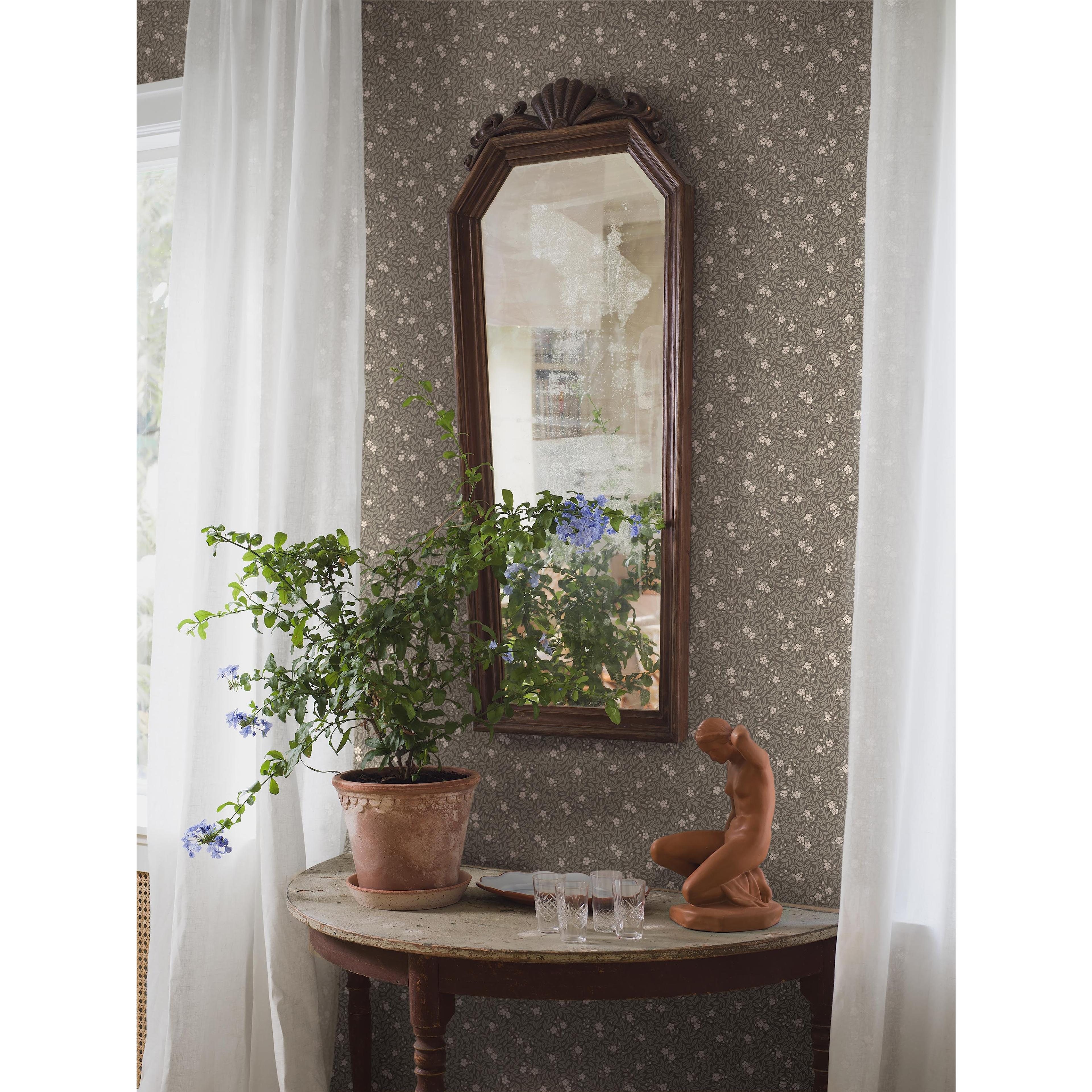 Myrten mörkgrön, tapet tapet med botaniskt, blommigt mönster i grön. Från kollektionen Orangeri. Nonwoven-material med rak passning. Passar i vardagsrum.​​​​‌﻿‍﻿​‍​‍‌‍﻿﻿‌﻿​‍‌‍‍‌‌‍‌﻿‌‍‍‌‌‍﻿‍​‍​‍​﻿‍‍​‍​‍‌﻿​﻿‌‍​‌‌‍﻿‍‌‍‍‌‌﻿‌​‌﻿‍‌​‍﻿‍‌‍‍‌‌‍﻿﻿​‍​‍​‍﻿​​‍​‍‌‍‍​‌﻿​‍‌‍‌‌‌‍‌‍​‍​‍​﻿‍‍​‍​‍‌‍‍​‌﻿‌​‌﻿‌​‌﻿​​‌﻿​﻿​﻿‍‍​‍﻿﻿​‍﻿﻿‌﻿‌﻿‌﻿‌﻿‌﻿‌﻿​‍﻿‍‌‍​﻿‌‍﻿﻿‌‍﻿​‌‍﻿﻿‌﻿​‍‌‍​‌‌‍﻿‌‌‍​‌​‍﻿‍‌﻿​﻿‌‍‌‌​‍﻿﻿‌﻿​﻿‌﻿‌​‌﻿‌‌‌‍‌​‌‍‍‌‌‍﻿﻿​‍﻿﻿‌‍‍‌‌‍﻿‍‌﻿‌​‌‍‌‌‌‍﻿‍‌﻿‌​​‍﻿﻿‌‍‌‌‌‍‌​‌‍‍‌‌﻿‌​​‍﻿﻿‌‍﻿‌‌‍﻿﻿‌‍‌​‌‍‌‌​﻿﻿‌‌﻿​​‌﻿​‍‌‍‌‌‌﻿​﻿‌‍‌‌‌‍﻿‍‌﻿‌​‌‍​‌‌﻿‌​‌‍‍‌‌‍﻿﻿‌‍﻿‍​﻿‍﻿‌‍‍‌‌‍‌​​﻿﻿‌‌‍‍‌‌‍﻿‌‌‍​‌‌‍‌﻿‌‍‌‌​‍﻿‌​﻿‌​​﻿‍​​﻿‍​‌‍​﻿‌‍​﻿​﻿​‌​﻿‍​​﻿‌‌‌‍​‍‌‍​‌​﻿​‍​﻿​​​﻿​‍‌‍​‌​﻿​﻿‌‍​‌​﻿​‍​﻿​‍‌‍​‍​﻿‌​​﻿‍​‌‍‌‌​﻿​‌​﻿​﻿​﻿​​​﻿‌‌‌‍​﻿​﻿​​​﻿​‌​﻿​​‌‍‌‌​﻿‌‌​﻿​‍‌‍​‌​﻿‌‍‌‍​﻿​﻿‌﻿​﻿‌​‌‍​‍​﻿‍​​‍﻿‌​﻿​﻿​﻿​‍​﻿​​​﻿​​‌﻿‍​​﻿​﻿​﻿​‍​﻿​​​﻿​​​‍﻿‌‌‍‍‍‌﻿​​‌‍‌﻿​﻿‍﻿‌﻿‌​‌﻿‍‌‌﻿​​‌‍‌‌​﻿﻿‌‌﻿​﻿‌‍​‌‌‍﻿‍‌‍‍‌‌﻿‌​‌﻿‍‌​‍﻿‍‌‍‍‌‌‍﻿‌‌‍​‌‌‍‌﻿‌‍‌‌‌​​‌‌﻿​﻿‌﻿​﻿‌‍‌‌‌﻿‌​​﻿‍﻿‌﻿​​‌‍​‌‌﻿‌​‌‍‍​​﻿﻿‌‌‍​‌‌‍﻿​‌﻿‌​‌‌‌​‌‍‌‌‌﻿‍​‌﻿‌​​﻿﻿﻿‌‍​‍‌‍​‌‌﻿​﻿‌‍‌‌‌‌‌‌‌﻿​‍‌‍﻿​​﻿﻿‌‌‍‍​‌﻿‌​‌﻿‌​‌﻿​​‌﻿​﻿​‍‌‌​﻿​﻿‌​​‌​‍‌‌​﻿​‍‌​‌‍​‍‌‌​﻿​‍‌​‌‍‌﻿‌﻿‌﻿‌﻿‌﻿‌﻿​‍﻿‍‌‍​﻿‌‍﻿﻿‌‍﻿​‌‍﻿﻿‌﻿​‍‌‍​‌‌‍﻿‌‌‍​‌​‍﻿‍‌﻿​﻿‌‍‌‌​‍‌‌​﻿​‍‌​‌‍‌﻿​﻿‌﻿‌​‌﻿‌‌‌‍‌​‌‍‍‌‌‍﻿﻿​‍‌‍‌‍‍‌‌‍‌​​﻿﻿‌‌‍‍‌‌‍﻿‌‌‍​‌‌‍‌﻿‌‍‌‌​‍﻿‌​﻿‌​​﻿‍​​﻿‍​‌‍​﻿‌‍​﻿​﻿​‌​﻿‍​​﻿‌‌‌‍​‍‌‍​‌​﻿​‍​﻿​​​﻿​‍‌‍​‌​﻿​﻿‌‍​‌​﻿​‍​﻿​‍‌‍​‍​﻿‌​​﻿‍​‌‍‌‌​﻿​‌​﻿​﻿​﻿​​​﻿‌‌‌‍​﻿​﻿​​​﻿​‌​﻿​​‌‍‌‌​﻿‌‌​﻿​‍‌‍​‌​﻿‌‍‌‍​﻿​﻿‌﻿​﻿‌​‌‍​‍​﻿‍​​‍﻿‌​﻿​﻿​﻿​‍​﻿​​​﻿​​‌﻿‍​​﻿​﻿​﻿​‍​﻿​​​﻿​​​‍﻿‌‌‍‍‍‌﻿​​‌‍‌﻿​‍‌‍‌﻿‌​‌﻿‍‌‌﻿​​‌‍‌‌​﻿﻿‌‌﻿​﻿‌‍​‌‌‍﻿‍‌‍‍‌‌﻿‌​‌﻿‍‌​‍﻿‍‌‍‍‌‌‍﻿‌‌‍​‌‌‍‌﻿‌‍‌‌‌​​‌‌﻿​﻿‌﻿​﻿‌‍‌‌‌﻿‌​​‍‌‍‌﻿​​‌‍​‌‌﻿‌​‌‍‍​​﻿﻿‌‌‍​‌‌‍﻿​‌﻿‌​‌‌‌​‌‍‌‌‌﻿‍​‌﻿‌​​‍‌‍‌﻿​​‌‍‌‌‌﻿​‍‌﻿​﻿‌﻿​​‌‍‌‌‌‍​﻿‌﻿‌​‌‍‍‌‌﻿‌‍‌‍‌‌​﻿﻿‌‌﻿​​‌﻿‌‌‌‍​‍‌‍﻿​‌‍‍‌‌﻿​﻿‌‍‍​‌‍‌‌‌‍‌​​‍​‍‌﻿﻿‌