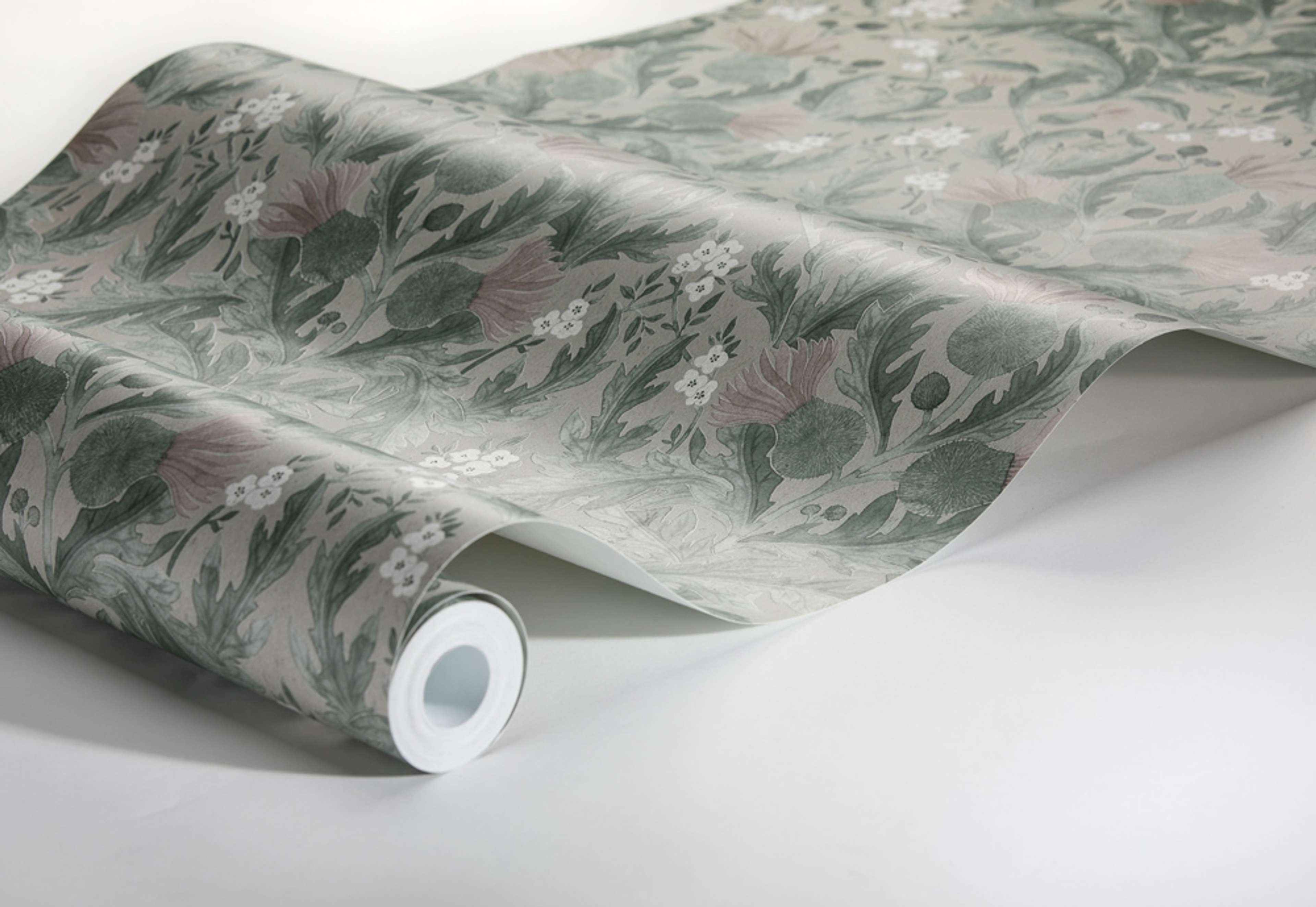 Thistle, grön tapet från Boråstapeter med blommigt mönster i grå och grön. Från kollektionen In Bloom. Nonwoven-material med rak passning. Country, city-stil. Passar i vardagsrum, sovrum och hall.​​​​‌﻿‍﻿​‍​‍‌‍﻿﻿‌﻿​‍‌‍‍‌‌‍‌﻿‌‍‍‌‌‍﻿‍​‍​‍​﻿‍‍​‍​‍‌﻿​﻿‌‍​‌‌‍﻿‍‌‍‍‌‌﻿‌​‌﻿‍‌​‍﻿‍‌‍‍‌‌‍﻿﻿​‍​‍​‍﻿​​‍​‍‌‍‍​‌﻿​‍‌‍‌‌‌‍‌‍​‍​‍​﻿‍‍​‍​‍‌‍‍​‌﻿‌​‌﻿‌​‌﻿​​‌﻿​﻿​﻿‍‍​‍﻿﻿​‍﻿﻿‌﻿‌﻿‌﻿‌﻿‌﻿‌﻿​‍﻿‍‌‍​﻿‌‍﻿﻿‌‍﻿​‌‍﻿﻿‌﻿​‍‌‍​‌‌‍﻿‌‌‍​‌​‍﻿‍‌﻿​﻿‌‍‌‌​‍﻿﻿‌﻿​﻿‌﻿‌​‌﻿‌‌‌‍‌​‌‍‍‌‌‍﻿﻿​‍﻿﻿‌‍‍‌‌‍﻿‍‌﻿‌​‌‍‌‌‌‍﻿‍‌﻿‌​​‍﻿﻿‌‍‌‌‌‍‌​‌‍‍‌‌﻿‌​​‍﻿﻿‌‍﻿‌‌‍﻿﻿‌‍‌​‌‍‌‌​﻿﻿‌‌﻿​​‌﻿​‍‌‍‌‌‌﻿​﻿‌‍‌‌‌‍﻿‍‌﻿‌​‌‍​‌‌﻿‌​‌‍‍‌‌‍﻿﻿‌‍﻿‍​﻿‍﻿‌‍‍‌‌‍‌​​﻿﻿‌‌‍‍‌‌‍﻿‌‌‍​‌‌‍‌﻿‌‍‌‌​‍﻿‌​﻿‌​‌‍​‍​﻿‍​​﻿‌‍​﻿‌​‌‍‌‌‌‍​‍​﻿‍‌​﻿​‌​﻿‌​​﻿​​‌‍‌​​﻿​﻿​﻿‍‌​﻿​﻿‌‍‌‌​﻿‌‍​﻿​‍‌‍​‍‌‍​‌​﻿​‌​﻿‌‍‌‍​‌‌‍​‌​﻿‌‌​﻿‌﻿‌‍‌‌​﻿​﻿‌‍‌‌​﻿‍‌‌‍​‍​﻿​​‌‍​‍​﻿‌﻿​﻿‌﻿​﻿‌​‌‍‌‍​﻿‌‌‌‍​‌‌‍‌‍​‍﻿‌​﻿​‌​﻿​​​﻿​​​﻿​​‌﻿‍​​﻿‌‍​﻿‍​​﻿‍‌​‍﻿‌‌‍‍‍‌﻿​​‌‍‌﻿​﻿‍﻿‌﻿‌​‌﻿‍‌‌﻿​​‌‍‌‌​﻿﻿‌‌﻿​﻿‌‍​‌‌‍﻿‍‌‍‍‌‌﻿‌​‌﻿‍‌​‍﻿‍‌‍‍‌‌‍﻿‌‌‍​‌‌‍‌﻿‌‍‌‌‌​​‌‌﻿​﻿‌﻿​﻿‌‍‌‌‌﻿‌​​﻿‍﻿‌﻿​​‌‍​‌‌﻿‌​‌‍‍​​﻿﻿‌‌‍​‌‌‍﻿​‌﻿‌​‌‌‌​‌‍‌‌‌﻿‍​‌﻿‌​​﻿﻿﻿‌‍​‍‌‍​‌‌﻿​﻿‌‍‌‌‌‌‌‌‌﻿​‍‌‍﻿​​﻿﻿‌‌‍‍​‌﻿‌​‌﻿‌​‌﻿​​‌﻿​﻿​‍‌‌​﻿​﻿‌​​‌​‍‌‌​﻿​‍‌​‌‍​‍‌‌​﻿​‍‌​‌‍‌﻿‌﻿‌﻿‌﻿‌﻿‌﻿​‍﻿‍‌‍​﻿‌‍﻿﻿‌‍﻿​‌‍﻿﻿‌﻿​‍‌‍​‌‌‍﻿‌‌‍​‌​‍﻿‍‌﻿​﻿‌‍‌‌​‍‌‌​﻿​‍‌​‌‍‌﻿​﻿‌﻿‌​‌﻿‌‌‌‍‌​‌‍‍‌‌‍﻿﻿​‍‌‍‌‍‍‌‌‍‌​​﻿﻿‌‌‍‍‌‌‍﻿‌‌‍​‌‌‍‌﻿‌‍‌‌​‍﻿‌​﻿‌​‌‍​‍​﻿‍​​﻿‌‍​﻿‌​‌‍‌‌‌‍​‍​﻿‍‌​﻿​‌​﻿‌​​﻿​​‌‍‌​​﻿​﻿​﻿‍‌​﻿​﻿‌‍‌‌​﻿‌‍​﻿​‍‌‍​‍‌‍​‌​﻿​‌​﻿‌‍‌‍​‌‌‍​‌​﻿‌‌​﻿‌﻿‌‍‌‌​﻿​﻿‌‍‌‌​﻿‍‌‌‍​‍​﻿​​‌‍​‍​﻿‌﻿​﻿‌﻿​﻿‌​‌‍‌‍​﻿‌‌‌‍​‌‌‍‌‍​‍﻿‌​﻿​‌​﻿​​​﻿​​​﻿​​‌﻿‍​​﻿‌‍​﻿‍​​﻿‍‌​‍﻿‌‌‍‍‍‌﻿​​‌‍‌﻿​‍‌‍‌﻿‌​‌﻿‍‌‌﻿​​‌‍‌‌​﻿﻿‌‌﻿​﻿‌‍​‌‌‍﻿‍‌‍‍‌‌﻿‌​‌﻿‍‌​‍﻿‍‌‍‍‌‌‍﻿‌‌‍​‌‌‍‌﻿‌‍‌‌‌​​‌‌﻿​﻿‌﻿​﻿‌‍‌‌‌﻿‌​​‍‌‍‌﻿​​‌‍​‌‌﻿‌​‌‍‍​​﻿﻿‌‌‍​‌‌‍﻿​‌﻿‌​‌‌‌​‌‍‌‌‌﻿‍​‌﻿‌​​‍‌‍‌﻿​​‌‍‌‌‌﻿​‍‌﻿​﻿‌﻿​​‌‍‌‌‌‍​﻿‌﻿‌​‌‍‍‌‌﻿‌‍‌‍‌‌​﻿﻿‌‌﻿​​‌﻿‌‌‌‍​‍‌‍﻿​‌‍‍‌‌﻿​﻿‌‍‍​‌‍‌‌‌‍‌​​‍​‍‌﻿﻿‌