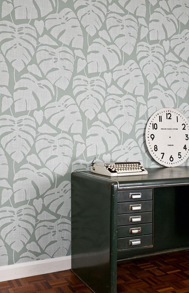 Guatemala tapet med botaniskt mönster i grön. Från kollektionen signature. Nonwoven-material med rak passning.