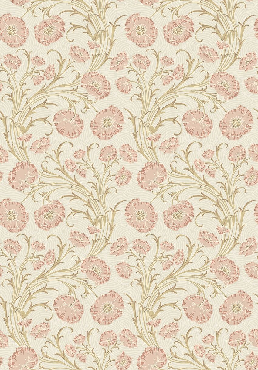 Poppy Flow blommor på beige botten tapet med blommigt mönster i rosa. Från kollektionen Treasured. Nonwoven-material med rak passning. Passar i kök, hall och arbetsrum.