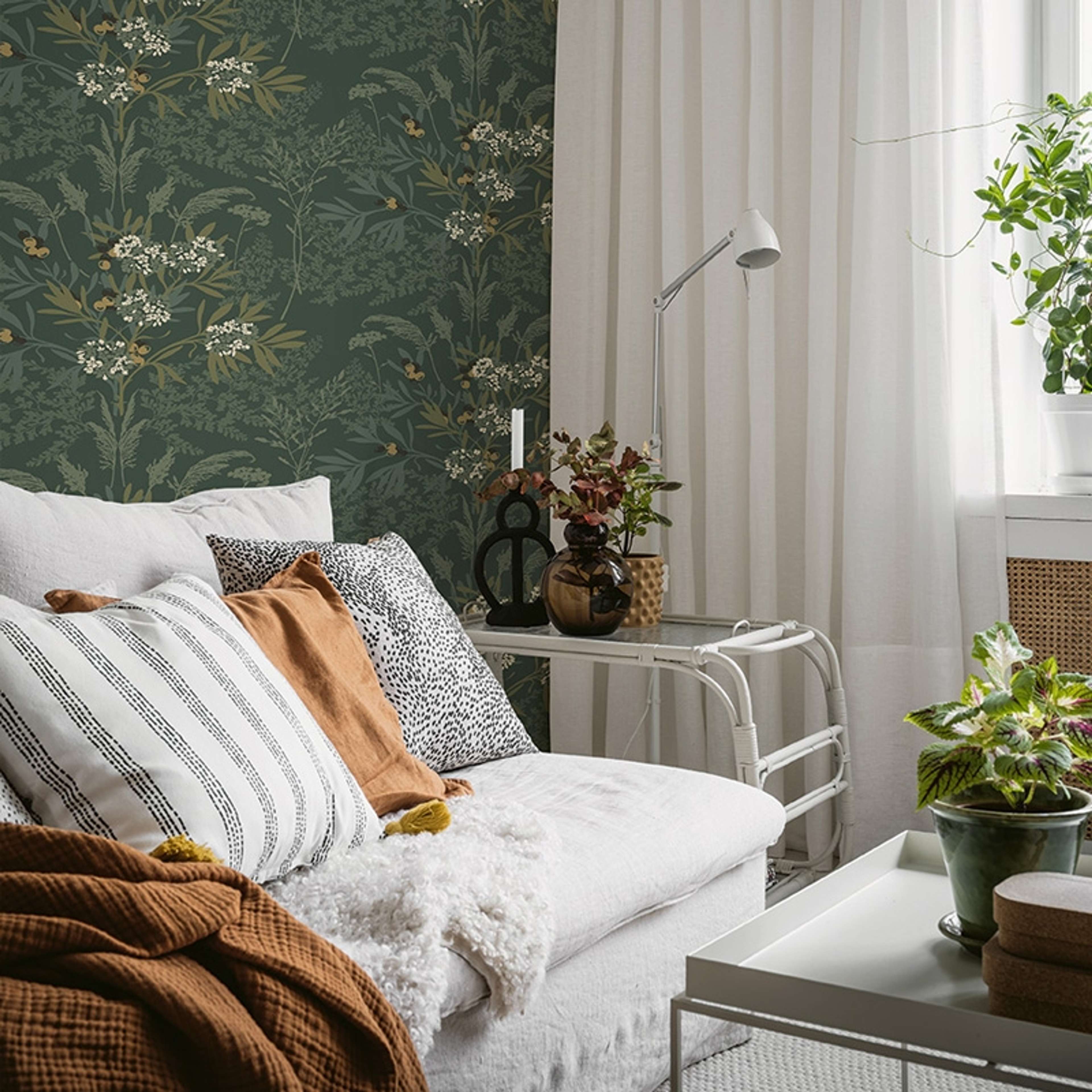 Strandäng, grön tapet tapet med blommigt mönster i grön. Från kollektionen Hav & Land. Nonwoven-material med förskjuten passning.​​​​‌﻿‍﻿​‍​‍‌‍﻿﻿‌﻿​‍‌‍‍‌‌‍‌﻿‌‍‍‌‌‍﻿‍​‍​‍​﻿‍‍​‍​‍‌﻿​﻿‌‍​‌‌‍﻿‍‌‍‍‌‌﻿‌​‌﻿‍‌​‍﻿‍‌‍‍‌‌‍﻿﻿​‍​‍​‍﻿​​‍​‍‌‍‍​‌﻿​‍‌‍‌‌‌‍‌‍​‍​‍​﻿‍‍​‍​‍‌‍‍​‌﻿‌​‌﻿‌​‌﻿​​‌﻿​﻿​﻿‍‍​‍﻿﻿​‍﻿﻿‌﻿‌﻿‌﻿‌﻿‌﻿‌﻿​‍﻿‍‌‍​﻿‌‍﻿﻿‌‍﻿​‌‍﻿﻿‌﻿​‍‌‍​‌‌‍﻿‌‌‍​‌​‍﻿‍‌﻿​﻿‌‍‌‌​‍﻿﻿‌﻿​﻿‌﻿‌​‌﻿‌‌‌‍‌​‌‍‍‌‌‍﻿﻿​‍﻿﻿‌‍‍‌‌‍﻿‍‌﻿‌​‌‍‌‌‌‍﻿‍‌﻿‌​​‍﻿﻿‌‍‌‌‌‍‌​‌‍‍‌‌﻿‌​​‍﻿﻿‌‍﻿‌‌‍﻿﻿‌‍‌​‌‍‌‌​﻿﻿‌‌﻿​​‌﻿​‍‌‍‌‌‌﻿​﻿‌‍‌‌‌‍﻿‍‌﻿‌​‌‍​‌‌﻿‌​‌‍‍‌‌‍﻿﻿‌‍﻿‍​﻿‍﻿‌‍‍‌‌‍‌​​﻿﻿‌‌‍‍‌‌‍﻿‌‌‍​‌‌‍‌﻿‌‍‌‌​‍﻿‌​﻿‍​​﻿‌‍​﻿‌‌‌‍‌‌​﻿‍‌‌‍‌‌​﻿‌﻿​﻿​​​﻿‌‌‌‍​‌‌‍​‍‌‍‌‌‌‍‌‌‌‍‌‍​﻿‌​‌‍​‌​﻿​‌​﻿​‍‌‍​‌‌‍‌‍​﻿‍​​﻿​﻿​﻿​﻿​﻿‌‍‌‍​‍​﻿‌﻿​﻿‍‌‌‍​‍​﻿‌‌​﻿​​​﻿‌‍​﻿‌​‌‍​‍‌‍​‌‌‍​﻿​﻿‌‌‌‍‌‍‌‍​‍​﻿​‌​﻿​​​‍﻿‌​﻿‍​​﻿​​​﻿​​‌﻿‍​​﻿‍​​﻿​​​﻿​​​‍﻿‌‌‍‍‍‌﻿​​‌‍‌﻿​﻿‍﻿‌﻿‌​‌﻿‍‌‌﻿​​‌‍‌‌​﻿﻿‌‌﻿​﻿‌‍​‌‌‍﻿‍‌‍‍‌‌﻿‌​‌﻿‍‌​‍﻿‍‌‍‍‌‌‍﻿‌‌‍​‌‌‍‌﻿‌‍‌‌‌​​‌‌﻿​﻿‌﻿​﻿‌‍‌‌‌﻿‌​​﻿‍﻿‌﻿​​‌‍​‌‌﻿‌​‌‍‍​​﻿﻿‌‌‍​‌‌‍﻿​‌﻿‌​‌‌‌​‌‍‌‌‌﻿‍​‌﻿‌​​﻿﻿﻿‌‍​‍‌‍​‌‌﻿​﻿‌‍‌‌‌‌‌‌‌﻿​‍‌‍﻿​​﻿﻿‌‌‍‍​‌﻿‌​‌﻿‌​‌﻿​​‌﻿​﻿​‍‌‌​﻿​﻿‌​​‌​‍‌‌​﻿​‍‌​‌‍​‍‌‌​﻿​‍‌​‌‍‌﻿‌﻿‌﻿‌﻿‌﻿‌﻿​‍﻿‍‌‍​﻿‌‍﻿﻿‌‍﻿​‌‍﻿﻿‌﻿​‍‌‍​‌‌‍﻿‌‌‍​‌​‍﻿‍‌﻿​﻿‌‍‌‌​‍‌‌​﻿​‍‌​‌‍‌﻿​﻿‌﻿‌​‌﻿‌‌‌‍‌​‌‍‍‌‌‍﻿﻿​‍‌‍‌‍‍‌‌‍‌​​﻿﻿‌‌‍‍‌‌‍﻿‌‌‍​‌‌‍‌﻿‌‍‌‌​‍﻿‌​﻿‍​​﻿‌‍​﻿‌‌‌‍‌‌​﻿‍‌‌‍‌‌​﻿‌﻿​﻿​​​﻿‌‌‌‍​‌‌‍​‍‌‍‌‌‌‍‌‌‌‍‌‍​﻿‌​‌‍​‌​﻿​‌​﻿​‍‌‍​‌‌‍‌‍​﻿‍​​﻿​﻿​﻿​﻿​﻿‌‍‌‍​‍​﻿‌﻿​﻿‍‌‌‍​‍​﻿‌‌​﻿​​​﻿‌‍​﻿‌​‌‍​‍‌‍​‌‌‍​﻿​﻿‌‌‌‍‌‍‌‍​‍​﻿​‌​﻿​​​‍﻿‌​﻿‍​​﻿​​​﻿​​‌﻿‍​​﻿‍​​﻿​​​﻿​​​‍﻿‌‌‍‍‍‌﻿​​‌‍‌﻿​‍‌‍‌﻿‌​‌﻿‍‌‌﻿​​‌‍‌‌​﻿﻿‌‌﻿​﻿‌‍​‌‌‍﻿‍‌‍‍‌‌﻿‌​‌﻿‍‌​‍﻿‍‌‍‍‌‌‍﻿‌‌‍​‌‌‍‌﻿‌‍‌‌‌​​‌‌﻿​﻿‌﻿​﻿‌‍‌‌‌﻿‌​​‍‌‍‌﻿​​‌‍​‌‌﻿‌​‌‍‍​​﻿﻿‌‌‍​‌‌‍﻿​‌﻿‌​‌‌‌​‌‍‌‌‌﻿‍​‌﻿‌​​‍‌‍‌﻿​​‌‍‌‌‌﻿​‍‌﻿​﻿‌﻿​​‌‍‌‌‌‍​﻿‌﻿‌​‌‍‍‌‌﻿‌‍‌‍‌‌​﻿﻿‌‌﻿​​‌﻿‌‌‌‍​‍‌‍﻿​‌‍‍‌‌﻿​﻿‌‍‍​‌‍‌‌‌‍‌​​‍​‍‌﻿﻿‌