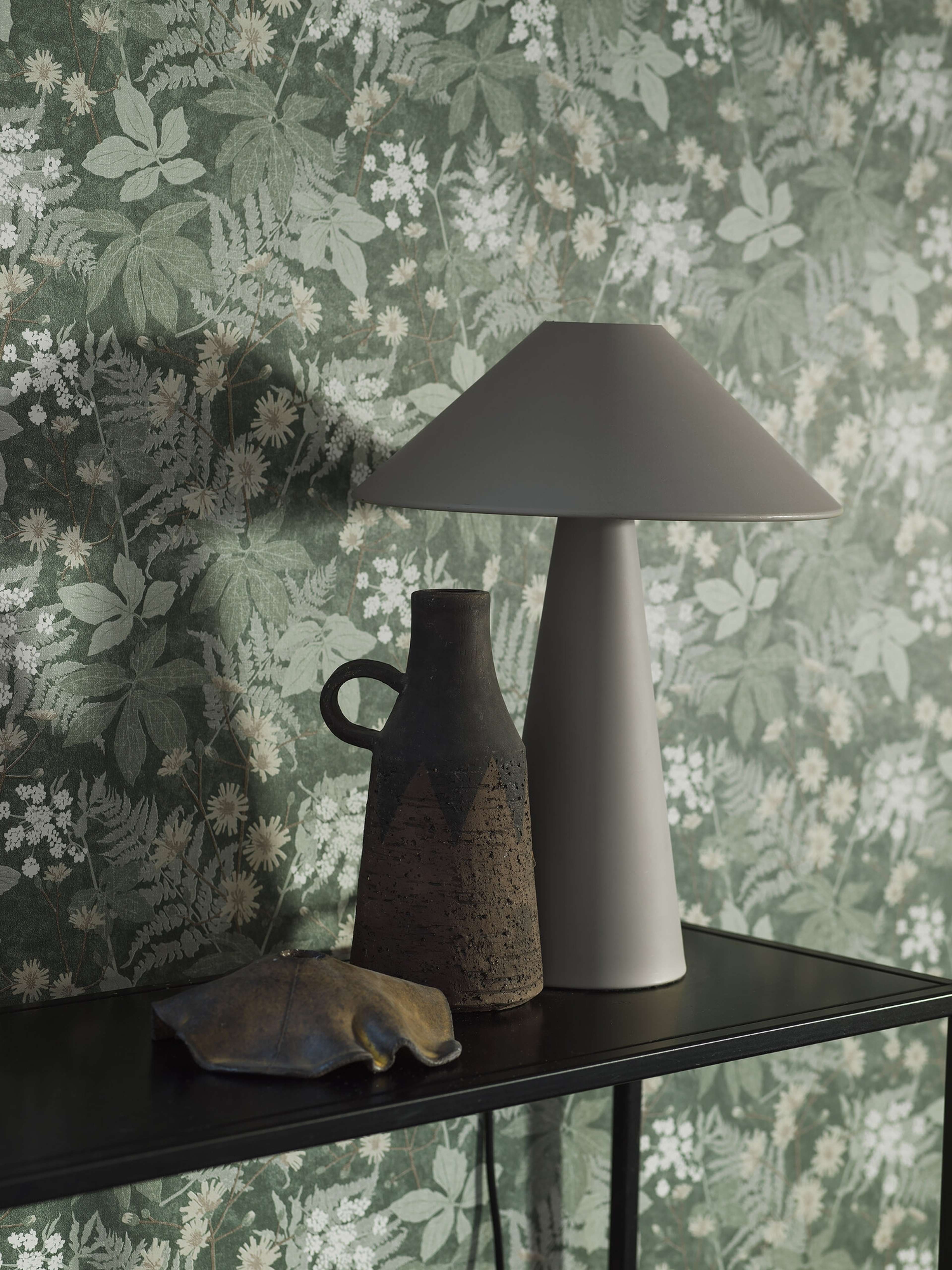 Lindskog tapet med botaniskt mönster i grön. Från kollektionen Essens. Nonwoven-material med rak passning. Passar i vardagsrum, matsal och kök.​​​​‌﻿‍﻿​‍​‍‌‍﻿﻿‌﻿​‍‌‍‍‌‌‍‌﻿‌‍‍‌‌‍﻿‍​‍​‍​﻿‍‍​‍​‍‌﻿​﻿‌‍​‌‌‍﻿‍‌‍‍‌‌﻿‌​‌﻿‍‌​‍﻿‍‌‍‍‌‌‍﻿﻿​‍​‍​‍﻿​​‍​‍‌‍‍​‌﻿​‍‌‍‌‌‌‍‌‍​‍​‍​﻿‍‍​‍​‍‌‍‍​‌﻿‌​‌﻿‌​‌﻿​​‌﻿​﻿​﻿‍‍​‍﻿﻿​‍﻿﻿‌﻿‌﻿‌﻿‌﻿‌﻿‌﻿​‍﻿‍‌‍​﻿‌‍﻿﻿‌‍﻿​‌‍﻿﻿‌﻿​‍‌‍​‌‌‍﻿‌‌‍​‌​‍﻿‍‌﻿​﻿‌‍‌‌​‍﻿﻿‌﻿​﻿‌﻿‌​‌﻿‌‌‌‍‌​‌‍‍‌‌‍﻿﻿​‍﻿﻿‌‍‍‌‌‍﻿‍‌﻿‌​‌‍‌‌‌‍﻿‍‌﻿‌​​‍﻿﻿‌‍‌‌‌‍‌​‌‍‍‌‌﻿‌​​‍﻿﻿‌‍﻿‌‌‍﻿﻿‌‍‌​‌‍‌‌​﻿﻿‌‌﻿​​‌﻿​‍‌‍‌‌‌﻿​﻿‌‍‌‌‌‍﻿‍‌﻿‌​‌‍​‌‌﻿‌​‌‍‍‌‌‍﻿﻿‌‍﻿‍​﻿‍﻿‌‍‍‌‌‍‌​​﻿﻿‌‌‍‍‌‌‍﻿‌‌‍​‌‌‍‌﻿‌‍‌‌​‍﻿‌​﻿‍​​﻿‌﻿​﻿‌﻿‌‍​﻿​﻿​‍​﻿‌‍​﻿‌﻿​﻿‌‌‌‍‌‌​﻿​﻿​﻿‍‌​﻿​‌‌‍​﻿​﻿‌​​﻿​‌​﻿‌‌​﻿‌﻿​﻿‍​​﻿‍‌‌‍​‍‌‍‌‍​﻿​​‌‍​‌​﻿‍‌‌‍​‌‌‍​‍​﻿​​​﻿‍​‌‍‌​​﻿​​‌‍‌‍​﻿​﻿‌‍‌‌​﻿‌‍​﻿‌﻿‌‍​﻿​﻿​‌​﻿​​‌‍‌‍​﻿‌‌​‍﻿‌​﻿​‌​﻿‌‌​﻿​​​﻿​​‌﻿‍​​﻿​‍​﻿​​​﻿​​​﻿​​​‍﻿‌‌‍‍‍‌﻿​​‌‍‌﻿​﻿‍﻿‌﻿‌​‌﻿‍‌‌﻿​​‌‍‌‌​﻿﻿‌‌﻿​﻿‌‍​‌‌‍﻿‍‌‍‍‌‌﻿‌​‌﻿‍‌​‍﻿‍‌‍‍‌‌‍﻿‌‌‍​‌‌‍‌﻿‌‍‌‌‌​​‌‌﻿​﻿‌﻿​﻿‌‍‌‌‌﻿‌​​﻿‍﻿‌﻿​​‌‍​‌‌﻿‌​‌‍‍​​﻿﻿‌‌‍​‌‌‍﻿​‌﻿‌​‌‌‌​‌‍‌‌‌﻿‍​‌﻿‌​​﻿﻿﻿‌‍​‍‌‍​‌‌﻿​﻿‌‍‌‌‌‌‌‌‌﻿​‍‌‍﻿​​﻿﻿‌‌‍‍​‌﻿‌​‌﻿‌​‌﻿​​‌﻿​﻿​‍‌‌​﻿​﻿‌​​‌​‍‌‌​﻿​‍‌​‌‍​‍‌‌​﻿​‍‌​‌‍‌﻿‌﻿‌﻿‌﻿‌﻿‌﻿​‍﻿‍‌‍​﻿‌‍﻿﻿‌‍﻿​‌‍﻿﻿‌﻿​‍‌‍​‌‌‍﻿‌‌‍​‌​‍﻿‍‌﻿​﻿‌‍‌‌​‍‌‌​﻿​‍‌​‌‍‌﻿​﻿‌﻿‌​‌﻿‌‌‌‍‌​‌‍‍‌‌‍﻿﻿​‍‌‍‌‍‍‌‌‍‌​​﻿﻿‌‌‍‍‌‌‍﻿‌‌‍​‌‌‍‌﻿‌‍‌‌​‍﻿‌​﻿‍​​﻿‌﻿​﻿‌﻿‌‍​﻿​﻿​‍​﻿‌‍​﻿‌﻿​﻿‌‌‌‍‌‌​﻿​﻿​﻿‍‌​﻿​‌‌‍​﻿​﻿‌​​﻿​‌​﻿‌‌​﻿‌﻿​﻿‍​​﻿‍‌‌‍​‍‌‍‌‍​﻿​​‌‍​‌​﻿‍‌‌‍​‌‌‍​‍​﻿​​​﻿‍​‌‍‌​​﻿​​‌‍‌‍​﻿​﻿‌‍‌‌​﻿‌‍​﻿‌﻿‌‍​﻿​﻿​‌​﻿​​‌‍‌‍​﻿‌‌​‍﻿‌​﻿​‌​﻿‌‌​﻿​​​﻿​​‌﻿‍​​﻿​‍​﻿​​​﻿​​​﻿​​​‍﻿‌‌‍‍‍‌﻿​​‌‍‌﻿​‍‌‍‌﻿‌​‌﻿‍‌‌﻿​​‌‍‌‌​﻿﻿‌‌﻿​﻿‌‍​‌‌‍﻿‍‌‍‍‌‌﻿‌​‌﻿‍‌​‍﻿‍‌‍‍‌‌‍﻿‌‌‍​‌‌‍‌﻿‌‍‌‌‌​​‌‌﻿​﻿‌﻿​﻿‌‍‌‌‌﻿‌​​‍‌‍‌﻿​​‌‍​‌‌﻿‌​‌‍‍​​﻿﻿‌‌‍​‌‌‍﻿​‌﻿‌​‌‌‌​‌‍‌‌‌﻿‍​‌﻿‌​​‍‌‍‌﻿​​‌‍‌‌‌﻿​‍‌﻿​﻿‌﻿​​‌‍‌‌‌‍​﻿‌﻿‌​‌‍‍‌‌﻿‌‍‌‍‌‌​﻿﻿‌‌﻿​​‌﻿‌‌‌‍​‍‌‍﻿​‌‍‍‌‌﻿​﻿‌‍‍​‌‍‌‌‌‍‌​​‍​‍‌﻿﻿‌