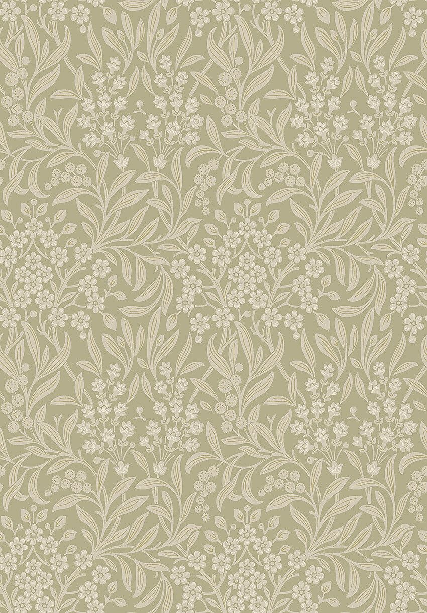Kryddhyllan tapet med botaniskt, blommigt mönster i grön. Från kollektionen Alla Tiders Hus. Nonwoven-material med rak passning. Passar i vardagsrum, matsal och kök.