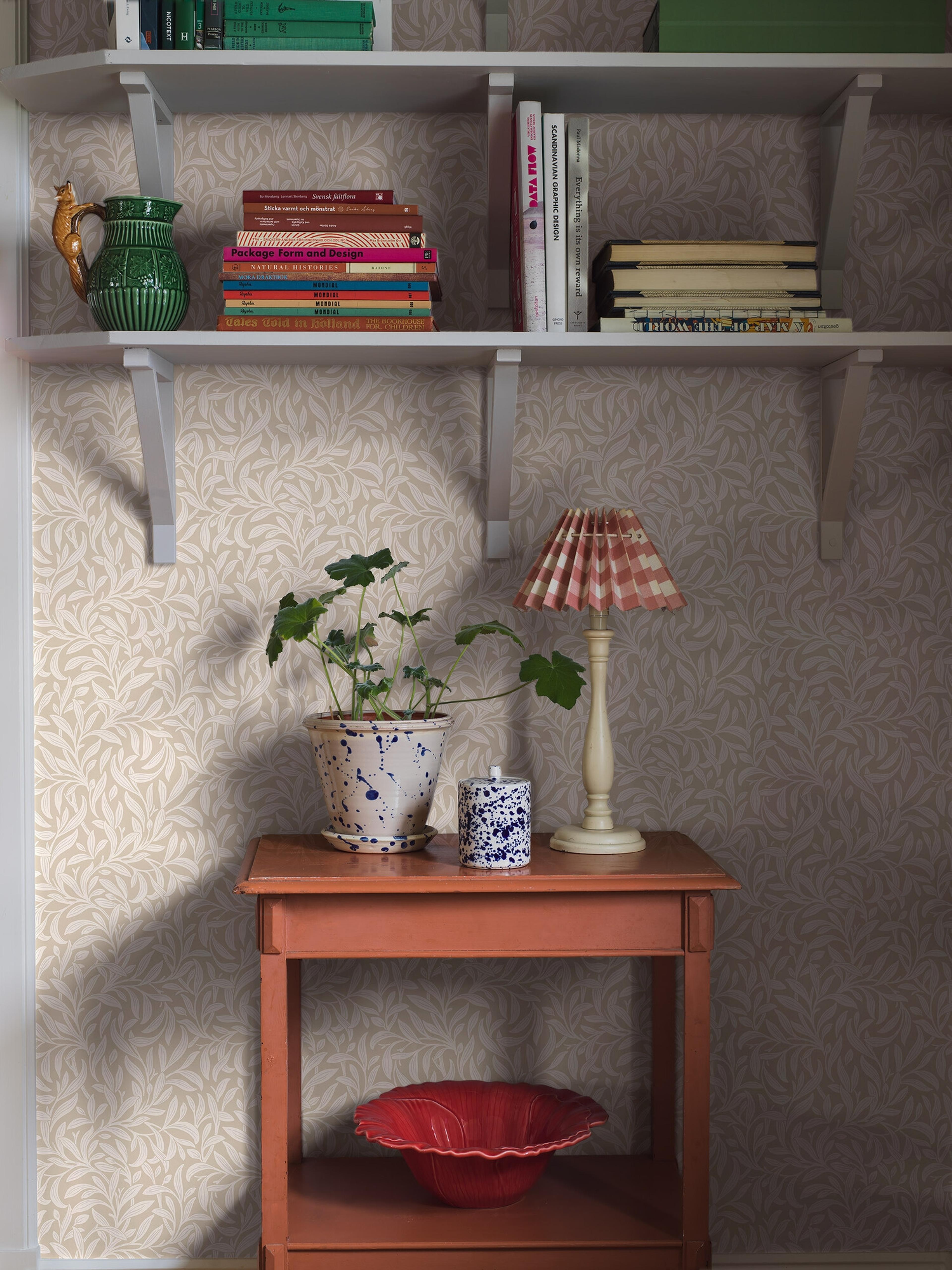 Vintergröna tapet med botaniskt mönster i beige. Från kollektionen New Heritage. Nonwoven-material med rak passning.​​​​‌﻿‍﻿​‍​‍‌‍﻿﻿‌﻿​‍‌‍‍‌‌‍‌﻿‌‍‍‌‌‍﻿‍​‍​‍​﻿‍‍​‍​‍‌﻿​﻿‌‍​‌‌‍﻿‍‌‍‍‌‌﻿‌​‌﻿‍‌​‍﻿‍‌‍‍‌‌‍﻿﻿​‍​‍​‍﻿​​‍​‍‌‍‍​‌﻿​‍‌‍‌‌‌‍‌‍​‍​‍​﻿‍‍​‍​‍‌‍‍​‌﻿‌​‌﻿‌​‌﻿​​‌﻿​﻿​﻿‍‍​‍﻿﻿​‍﻿﻿‌﻿‌﻿‌﻿‌﻿‌﻿‌﻿​‍﻿‍‌‍​﻿‌‍﻿﻿‌‍﻿​‌‍﻿﻿‌﻿​‍‌‍​‌‌‍﻿‌‌‍​‌​‍﻿‍‌﻿​﻿‌‍‌‌​‍﻿﻿‌﻿​﻿‌﻿‌​‌﻿‌‌‌‍‌​‌‍‍‌‌‍﻿﻿​‍﻿﻿‌‍‍‌‌‍﻿‍‌﻿‌​‌‍‌‌‌‍﻿‍‌﻿‌​​‍﻿﻿‌‍‌‌‌‍‌​‌‍‍‌‌﻿‌​​‍﻿﻿‌‍﻿‌‌‍﻿﻿‌‍‌​‌‍‌‌​﻿﻿‌‌﻿​​‌﻿​‍‌‍‌‌‌﻿​﻿‌‍‌‌‌‍﻿‍‌﻿‌​‌‍​‌‌﻿‌​‌‍‍‌‌‍﻿﻿‌‍﻿‍​﻿‍﻿‌‍‍‌‌‍‌​​﻿﻿‌‌‍‍‌‌‍﻿‌‌‍​‌‌‍‌﻿‌‍‌‌​‍﻿‌​﻿‍‌‌‍‌‌‌‍​﻿​﻿​‌‌‍​‍​﻿‌​​﻿​‌‌‍‌‌‌‍‌‍‌‍​‍​﻿​​​﻿‍‌​﻿​​‌‍​‍‌‍​﻿​﻿​​​﻿‍‌‌‍‌‌​﻿‍‌​﻿‍‌‌‍​﻿​﻿​​​﻿​﻿‌‍​‍‌‍​‍‌‍‌‍‌‍​‍​﻿​﻿​﻿‌‌‌‍‌​​﻿​‍​﻿​﻿​﻿​‍​﻿​﻿‌‍‌‍​﻿‌﻿​﻿​﻿‌‍‌​​﻿‌​‌‍‌‍​‍﻿‌​﻿​‌​﻿‌‌​﻿​​​﻿​​‌﻿‍​​﻿​‍​﻿​​​﻿​​​﻿​​​‍﻿‌‌‍‍‍‌﻿​​‌‍‌﻿​﻿‍﻿‌﻿‌​‌﻿‍‌‌﻿​​‌‍‌‌​﻿﻿‌‌﻿​﻿‌‍​‌‌‍﻿‍‌‍‍‌‌﻿‌​‌﻿‍‌​‍﻿‍‌‍‍‌‌‍﻿‌‌‍​‌‌‍‌﻿‌‍‌‌‌​​‌‌﻿​﻿‌﻿​﻿‌‍‌‌‌﻿‌​​﻿‍﻿‌﻿​​‌‍​‌‌﻿‌​‌‍‍​​﻿﻿‌‌‍​‌‌‍﻿​‌﻿‌​‌‌‌​‌‍‌‌‌﻿‍​‌﻿‌​​﻿﻿﻿‌‍​‍‌‍​‌‌﻿​﻿‌‍‌‌‌‌‌‌‌﻿​‍‌‍﻿​​﻿﻿‌‌‍‍​‌﻿‌​‌﻿‌​‌﻿​​‌﻿​﻿​‍‌‌​﻿​﻿‌​​‌​‍‌‌​﻿​‍‌​‌‍​‍‌‌​﻿​‍‌​‌‍‌﻿‌﻿‌﻿‌﻿‌﻿‌﻿​‍﻿‍‌‍​﻿‌‍﻿﻿‌‍﻿​‌‍﻿﻿‌﻿​‍‌‍​‌‌‍﻿‌‌‍​‌​‍﻿‍‌﻿​﻿‌‍‌‌​‍‌‌​﻿​‍‌​‌‍‌﻿​﻿‌﻿‌​‌﻿‌‌‌‍‌​‌‍‍‌‌‍﻿﻿​‍‌‍‌‍‍‌‌‍‌​​﻿﻿‌‌‍‍‌‌‍﻿‌‌‍​‌‌‍‌﻿‌‍‌‌​‍﻿‌​﻿‍‌‌‍‌‌‌‍​﻿​﻿​‌‌‍​‍​﻿‌​​﻿​‌‌‍‌‌‌‍‌‍‌‍​‍​﻿​​​﻿‍‌​﻿​​‌‍​‍‌‍​﻿​﻿​​​﻿‍‌‌‍‌‌​﻿‍‌​﻿‍‌‌‍​﻿​﻿​​​﻿​﻿‌‍​‍‌‍​‍‌‍‌‍‌‍​‍​﻿​﻿​﻿‌‌‌‍‌​​﻿​‍​﻿​﻿​﻿​‍​﻿​﻿‌‍‌‍​﻿‌﻿​﻿​﻿‌‍‌​​﻿‌​‌‍‌‍​‍﻿‌​﻿​‌​﻿‌‌​﻿​​​﻿​​‌﻿‍​​﻿​‍​﻿​​​﻿​​​﻿​​​‍﻿‌‌‍‍‍‌﻿​​‌‍‌﻿​‍‌‍‌﻿‌​‌﻿‍‌‌﻿​​‌‍‌‌​﻿﻿‌‌﻿​﻿‌‍​‌‌‍﻿‍‌‍‍‌‌﻿‌​‌﻿‍‌​‍﻿‍‌‍‍‌‌‍﻿‌‌‍​‌‌‍‌﻿‌‍‌‌‌​​‌‌﻿​﻿‌﻿​﻿‌‍‌‌‌﻿‌​​‍‌‍‌﻿​​‌‍​‌‌﻿‌​‌‍‍​​﻿﻿‌‌‍​‌‌‍﻿​‌﻿‌​‌‌‌​‌‍‌‌‌﻿‍​‌﻿‌​​‍‌‍‌﻿​​‌‍‌‌‌﻿​‍‌﻿​﻿‌﻿​​‌‍‌‌‌‍​﻿‌﻿‌​‌‍‍‌‌﻿‌‍‌‍‌‌​﻿﻿‌‌﻿​​‌﻿‌‌‌‍​‍‌‍﻿​‌‍‍‌‌﻿​﻿‌‍‍​‌‍‌‌‌‍‌​​‍​‍‌﻿﻿‌