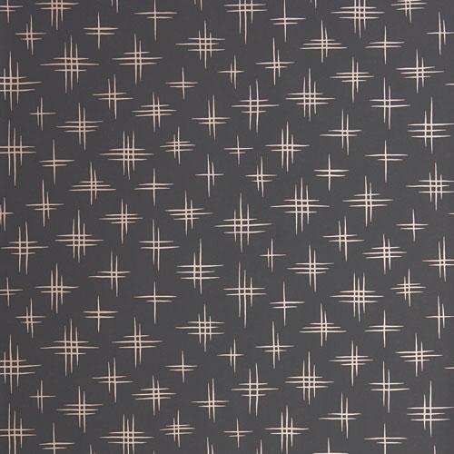 Limelight Flash tapet från Midbec med himmel mönster i grå. Från kollektionen Pioneer. Nonwoven-material med förskjuten passning.