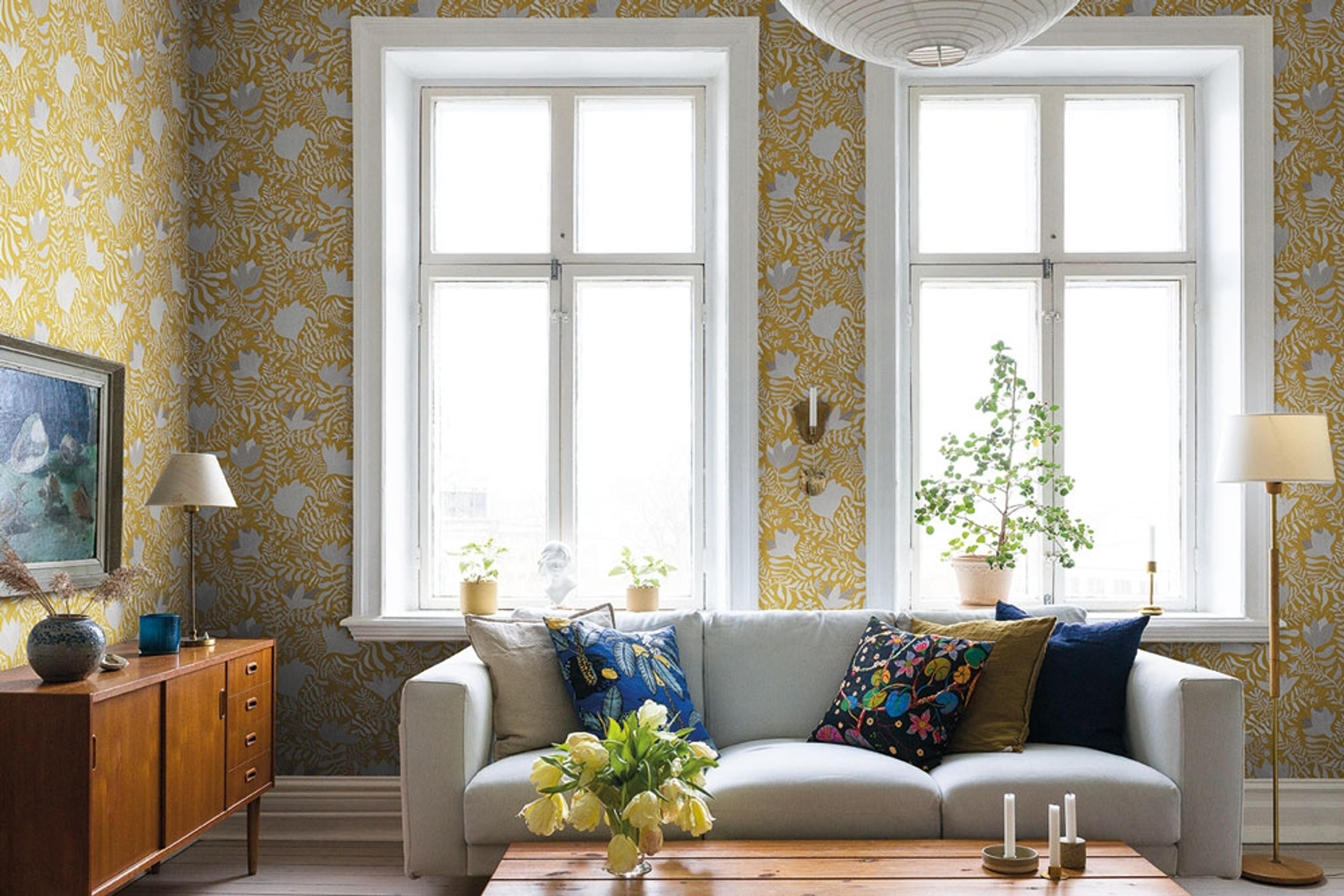 Brita tapet med blommigt mönster i gul. Från kollektionen Lina. Nonwoven-material med rak passning.​​​​‌﻿‍﻿​‍​‍‌‍﻿﻿‌﻿​‍‌‍‍‌‌‍‌﻿‌‍‍‌‌‍﻿‍​‍​‍​﻿‍‍​‍​‍‌﻿​﻿‌‍​‌‌‍﻿‍‌‍‍‌‌﻿‌​‌﻿‍‌​‍﻿‍‌‍‍‌‌‍﻿﻿​‍​‍​‍﻿​​‍​‍‌‍‍​‌﻿​‍‌‍‌‌‌‍‌‍​‍​‍​﻿‍‍​‍​‍‌‍‍​‌﻿‌​‌﻿‌​‌﻿​​‌﻿​﻿​﻿‍‍​‍﻿﻿​‍﻿﻿‌﻿‌﻿‌﻿‌﻿‌﻿‌﻿​‍﻿‍‌‍​﻿‌‍﻿﻿‌‍﻿​‌‍﻿﻿‌﻿​‍‌‍​‌‌‍﻿‌‌‍​‌​‍﻿‍‌﻿​﻿‌‍‌‌​‍﻿﻿‌﻿​﻿‌﻿‌​‌﻿‌‌‌‍‌​‌‍‍‌‌‍﻿﻿​‍﻿﻿‌‍‍‌‌‍﻿‍‌﻿‌​‌‍‌‌‌‍﻿‍‌﻿‌​​‍﻿﻿‌‍‌‌‌‍‌​‌‍‍‌‌﻿‌​​‍﻿﻿‌‍﻿‌‌‍﻿﻿‌‍‌​‌‍‌‌​﻿﻿‌‌﻿​​‌﻿​‍‌‍‌‌‌﻿​﻿‌‍‌‌‌‍﻿‍‌﻿‌​‌‍​‌‌﻿‌​‌‍‍‌‌‍﻿﻿‌‍﻿‍​﻿‍﻿‌‍‍‌‌‍‌​​﻿﻿‌‌‍‍‌‌‍﻿‌‌‍​‌‌‍‌﻿‌‍‌‌​‍﻿‌‌‍​‍‌‍‌‍‌‍​‍‌‍‌​​﻿‍​​﻿‌​​﻿‌‍​﻿‌﻿‌‍‌‍​﻿​​​﻿​‍‌‍‌​​﻿‌‌​﻿‌​​﻿‌﻿​﻿​﻿​﻿​‍‌‍​‌‌‍‌‍​﻿‌﻿‌‍‌‍​﻿‌﻿​﻿​‌​﻿‌‌​﻿‍‌‌‍​‌‌‍​﻿​﻿​​​﻿‍‌​﻿‍​​﻿‌‌​﻿​﻿​﻿‌​​﻿‌﻿‌‍‌​‌‍​﻿​﻿‌‍​﻿‍‌​﻿‌‍​﻿‌﻿​‍﻿‌​﻿​‌​﻿​​​﻿​​​﻿​​‌﻿‍​​﻿‌‍​﻿‌‍​﻿‌﻿​‍﻿‌‌‍‍‍‌﻿​​‌‍‌﻿​﻿‍﻿‌﻿‌​‌﻿‍‌‌﻿​​‌‍‌‌​﻿﻿‌‌﻿​﻿‌‍​‌‌‍﻿‍‌‍‍‌‌﻿‌​‌﻿‍‌​‍﻿‍‌‍‍‌‌‍﻿‌‌‍​‌‌‍‌﻿‌‍‌‌‌​​‌‌﻿​﻿‌﻿​﻿‌‍‌‌‌﻿‌​​﻿‍﻿‌﻿​​‌‍​‌‌﻿‌​‌‍‍​​﻿﻿‌‌‍​‌‌‍﻿​‌﻿‌​‌‌‌​‌‍‌‌‌﻿‍​‌﻿‌​​﻿﻿﻿‌‍​‍‌‍​‌‌﻿​﻿‌‍‌‌‌‌‌‌‌﻿​‍‌‍﻿​​﻿﻿‌‌‍‍​‌﻿‌​‌﻿‌​‌﻿​​‌﻿​﻿​‍‌‌​﻿​﻿‌​​‌​‍‌‌​﻿​‍‌​‌‍​‍‌‌​﻿​‍‌​‌‍‌﻿‌﻿‌﻿‌﻿‌﻿‌﻿​‍﻿‍‌‍​﻿‌‍﻿﻿‌‍﻿​‌‍﻿﻿‌﻿​‍‌‍​‌‌‍﻿‌‌‍​‌​‍﻿‍‌﻿​﻿‌‍‌‌​‍‌‌​﻿​‍‌​‌‍‌﻿​﻿‌﻿‌​‌﻿‌‌‌‍‌​‌‍‍‌‌‍﻿﻿​‍‌‍‌‍‍‌‌‍‌​​﻿﻿‌‌‍‍‌‌‍﻿‌‌‍​‌‌‍‌﻿‌‍‌‌​‍﻿‌‌‍​‍‌‍‌‍‌‍​‍‌‍‌​​﻿‍​​﻿‌​​﻿‌‍​﻿‌﻿‌‍‌‍​﻿​​​﻿​‍‌‍‌​​﻿‌‌​﻿‌​​﻿‌﻿​﻿​﻿​﻿​‍‌‍​‌‌‍‌‍​﻿‌﻿‌‍‌‍​﻿‌﻿​﻿​‌​﻿‌‌​﻿‍‌‌‍​‌‌‍​﻿​﻿​​​﻿‍‌​﻿‍​​﻿‌‌​﻿​﻿​﻿‌​​﻿‌﻿‌‍‌​‌‍​﻿​﻿‌‍​﻿‍‌​﻿‌‍​﻿‌﻿​‍﻿‌​﻿​‌​﻿​​​﻿​​​﻿​​‌﻿‍​​﻿‌‍​﻿‌‍​﻿‌﻿​‍﻿‌‌‍‍‍‌﻿​​‌‍‌﻿​‍‌‍‌﻿‌​‌﻿‍‌‌﻿​​‌‍‌‌​﻿﻿‌‌﻿​﻿‌‍​‌‌‍﻿‍‌‍‍‌‌﻿‌​‌﻿‍‌​‍﻿‍‌‍‍‌‌‍﻿‌‌‍​‌‌‍‌﻿‌‍‌‌‌​​‌‌﻿​﻿‌﻿​﻿‌‍‌‌‌﻿‌​​‍‌‍‌﻿​​‌‍​‌‌﻿‌​‌‍‍​​﻿﻿‌‌‍​‌‌‍﻿​‌﻿‌​‌‌‌​‌‍‌‌‌﻿‍​‌﻿‌​​‍‌‍‌﻿​​‌‍‌‌‌﻿​‍‌﻿​﻿‌﻿​​‌‍‌‌‌‍​﻿‌﻿‌​‌‍‍‌‌﻿‌‍‌‍‌‌​﻿﻿‌‌﻿​​‌﻿‌‌‌‍​‍‌‍﻿​‌‍‍‌‌﻿​﻿‌‍‍​‌‍‌‌‌‍‌​​‍​‍‌﻿﻿‌