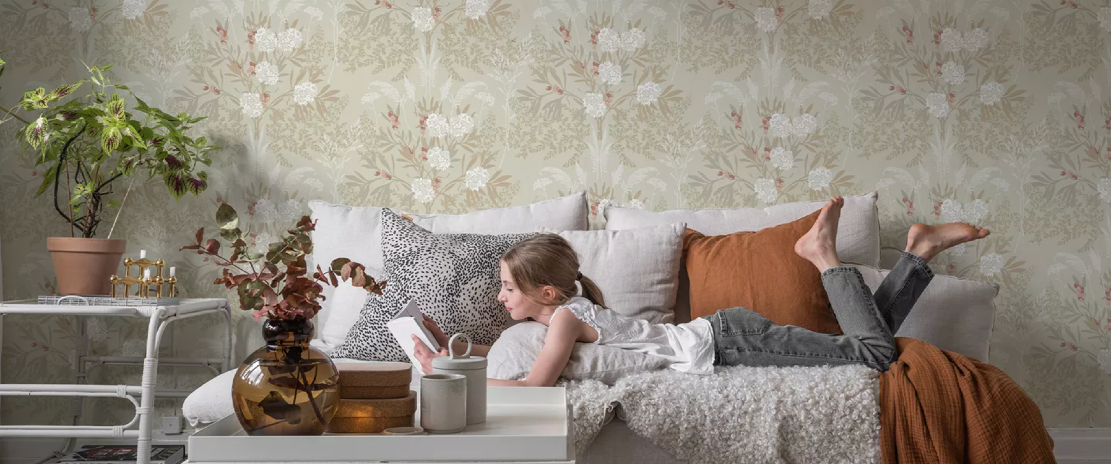 Hav och land kollektion tapeter från duro i vardagsrum