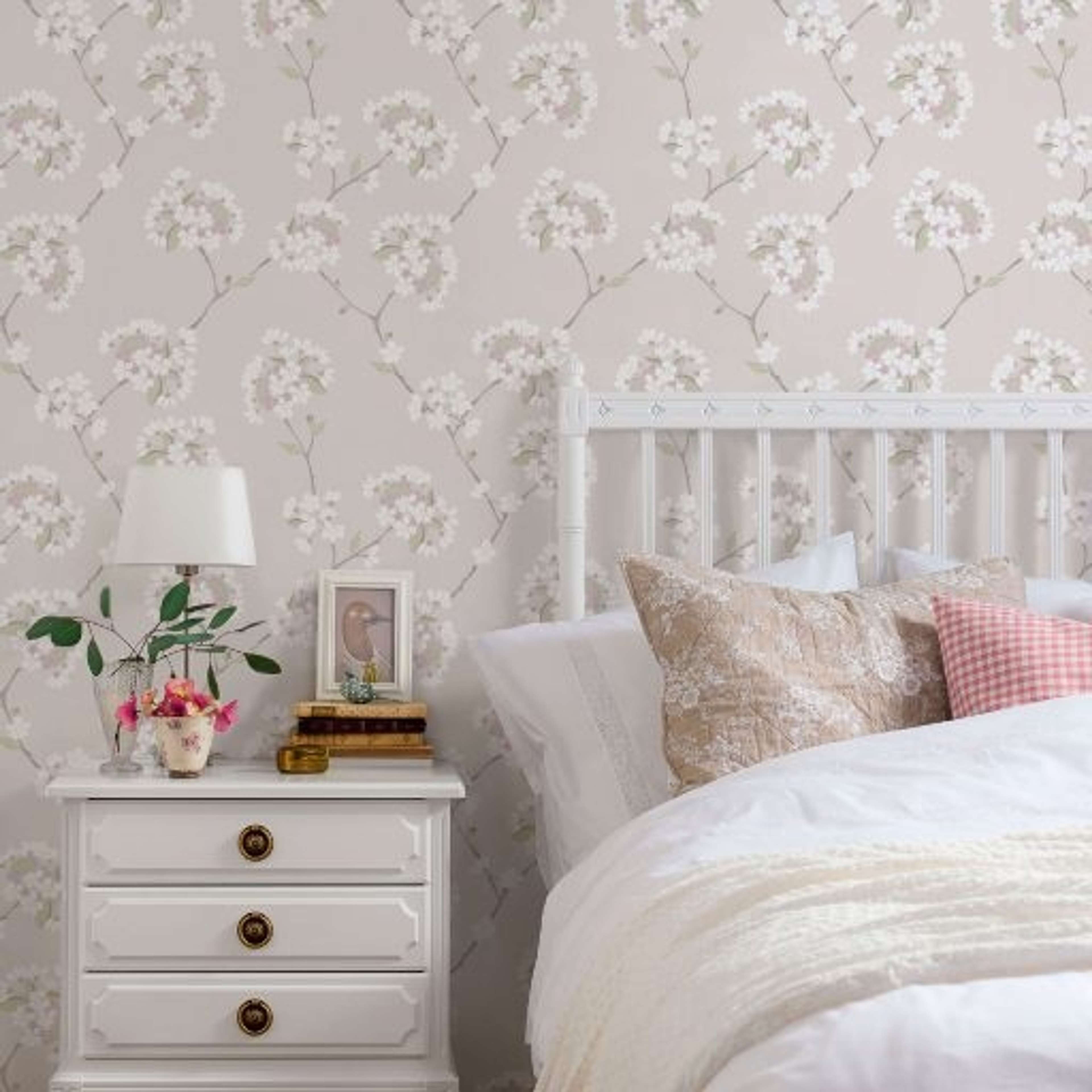 Körsbär, Beige tapet från duro med blommigt mönster i beige. Från kollektionen Natur. Nonwoven-material med rak passning. Country-stil.​​​​‌﻿‍﻿​‍​‍‌‍﻿﻿‌﻿​‍‌‍‍‌‌‍‌﻿‌‍‍‌‌‍﻿‍​‍​‍​﻿‍‍​‍​‍‌﻿​﻿‌‍​‌‌‍﻿‍‌‍‍‌‌﻿‌​‌﻿‍‌​‍﻿‍‌‍‍‌‌‍﻿﻿​‍​‍​‍﻿​​‍​‍‌‍‍​‌﻿​‍‌‍‌‌‌‍‌‍​‍​‍​﻿‍‍​‍​‍‌‍‍​‌﻿‌​‌﻿‌​‌﻿​​‌﻿​﻿​﻿‍‍​‍﻿﻿​‍﻿﻿‌﻿‌﻿‌﻿‌﻿‌﻿‌﻿​‍﻿‍‌‍​﻿‌‍﻿﻿‌‍﻿​‌‍﻿﻿‌﻿​‍‌‍​‌‌‍﻿‌‌‍​‌​‍﻿‍‌﻿​﻿‌‍‌‌​‍﻿﻿‌﻿​﻿‌﻿‌​‌﻿‌‌‌‍‌​‌‍‍‌‌‍﻿﻿​‍﻿﻿‌‍‍‌‌‍﻿‍‌﻿‌​‌‍‌‌‌‍﻿‍‌﻿‌​​‍﻿﻿‌‍‌‌‌‍‌​‌‍‍‌‌﻿‌​​‍﻿﻿‌‍﻿‌‌‍﻿﻿‌‍‌​‌‍‌‌​﻿﻿‌‌﻿​​‌﻿​‍‌‍‌‌‌﻿​﻿‌‍‌‌‌‍﻿‍‌﻿‌​‌‍​‌‌﻿‌​‌‍‍‌‌‍﻿﻿‌‍﻿‍​﻿‍﻿‌‍‍‌‌‍‌​​﻿﻿‌‌‍‍‌‌‍﻿‌‌‍​‌‌‍‌﻿‌‍‌‌​‍﻿‌‌‍‌​​﻿‌‌​﻿‍‌​﻿‌﻿‌‍​‍​﻿​﻿​﻿‌​‌‍‌​​﻿‌﻿​﻿‍​​﻿‍​‌‍‌‌​﻿​﻿‌‍‌​​﻿​​​﻿​﻿​﻿‍​​﻿‍‌​﻿‍​​﻿‍‌​﻿‌﻿​﻿‍​​﻿‌‍‌‍‌‍​﻿‌​​﻿‍​​﻿‌‍​﻿​‌​﻿‌﻿​﻿‌​‌‍‌​‌‍‌‍​﻿‍‌‌‍‌‌​﻿​‌​﻿​‍‌‍‌‍​﻿​‍​﻿‍‌‌‍​‍​‍﻿‌​﻿‌‌​﻿​‌​﻿​‍‌﻿‍​​﻿‌‌​﻿​‌​﻿​‍​‍﻿‌‌‍‍‍‌﻿​​‌‍‌﻿​﻿‍﻿‌﻿‌​‌﻿‍‌‌﻿​​‌‍‌‌​﻿﻿‌‌﻿​﻿‌‍​‌‌‍﻿‍‌‍‍‌‌﻿‌​‌﻿‍‌​‍﻿‍‌‍‍‌‌‍﻿‌‌‍​‌‌‍‌﻿‌‍‌‌‌​​‌‌﻿​﻿‌﻿​﻿‌‍‌‌‌﻿‌​​﻿‍﻿‌﻿​​‌‍​‌‌﻿‌​‌‍‍​​﻿﻿‌‌‍​‌‌‍﻿​‌﻿‌​‌‌‌​‌‍‌‌‌﻿‍​‌﻿‌​​﻿﻿﻿‌‍​‍‌‍​‌‌﻿​﻿‌‍‌‌‌‌‌‌‌﻿​‍‌‍﻿​​﻿﻿‌‌‍‍​‌﻿‌​‌﻿‌​‌﻿​​‌﻿​﻿​‍‌‌​﻿​﻿‌​​‌​‍‌‌​﻿​‍‌​‌‍​‍‌‌​﻿​‍‌​‌‍‌﻿‌﻿‌﻿‌﻿‌﻿‌﻿​‍﻿‍‌‍​﻿‌‍﻿﻿‌‍﻿​‌‍﻿﻿‌﻿​‍‌‍​‌‌‍﻿‌‌‍​‌​‍﻿‍‌﻿​﻿‌‍‌‌​‍‌‌​﻿​‍‌​‌‍‌﻿​﻿‌﻿‌​‌﻿‌‌‌‍‌​‌‍‍‌‌‍﻿﻿​‍‌‍‌‍‍‌‌‍‌​​﻿﻿‌‌‍‍‌‌‍﻿‌‌‍​‌‌‍‌﻿‌‍‌‌​‍﻿‌‌‍‌​​﻿‌‌​﻿‍‌​﻿‌﻿‌‍​‍​﻿​﻿​﻿‌​‌‍‌​​﻿‌﻿​﻿‍​​﻿‍​‌‍‌‌​﻿​﻿‌‍‌​​﻿​​​﻿​﻿​﻿‍​​﻿‍‌​﻿‍​​﻿‍‌​﻿‌﻿​﻿‍​​﻿‌‍‌‍‌‍​﻿‌​​﻿‍​​﻿‌‍​﻿​‌​﻿‌﻿​﻿‌​‌‍‌​‌‍‌‍​﻿‍‌‌‍‌‌​﻿​‌​﻿​‍‌‍‌‍​﻿​‍​﻿‍‌‌‍​‍​‍﻿‌​﻿‌‌​﻿​‌​﻿​‍‌﻿‍​​﻿‌‌​﻿​‌​﻿​‍​‍﻿‌‌‍‍‍‌﻿​​‌‍‌﻿​‍‌‍‌﻿‌​‌﻿‍‌‌﻿​​‌‍‌‌​﻿﻿‌‌﻿​﻿‌‍​‌‌‍﻿‍‌‍‍‌‌﻿‌​‌﻿‍‌​‍﻿‍‌‍‍‌‌‍﻿‌‌‍​‌‌‍‌﻿‌‍‌‌‌​​‌‌﻿​﻿‌﻿​﻿‌‍‌‌‌﻿‌​​‍‌‍‌﻿​​‌‍​‌‌﻿‌​‌‍‍​​﻿﻿‌‌‍​‌‌‍﻿​‌﻿‌​‌‌‌​‌‍‌‌‌﻿‍​‌﻿‌​​‍‌‍‌﻿​​‌‍‌‌‌﻿​‍‌﻿​﻿‌﻿​​‌‍‌‌‌‍​﻿‌﻿‌​‌‍‍‌‌﻿‌‍‌‍‌‌​﻿﻿‌‌﻿​​‌﻿‌‌‌‍​‍‌‍﻿​‌‍‍‌‌﻿​﻿‌‍‍​‌‍‌‌‌‍‌​​‍​‍‌﻿﻿‌