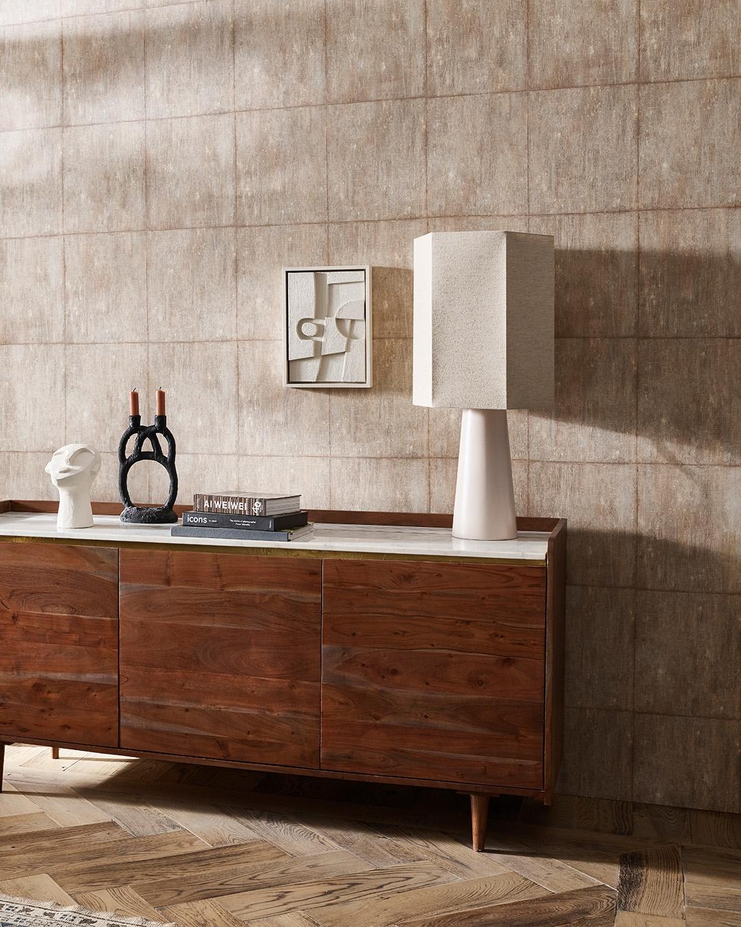 Inspire tapet med tegelsten mönster i brun. Från kollektionen Inspire. Nonwoven-material med förskjuten passning. Vintage-stil.