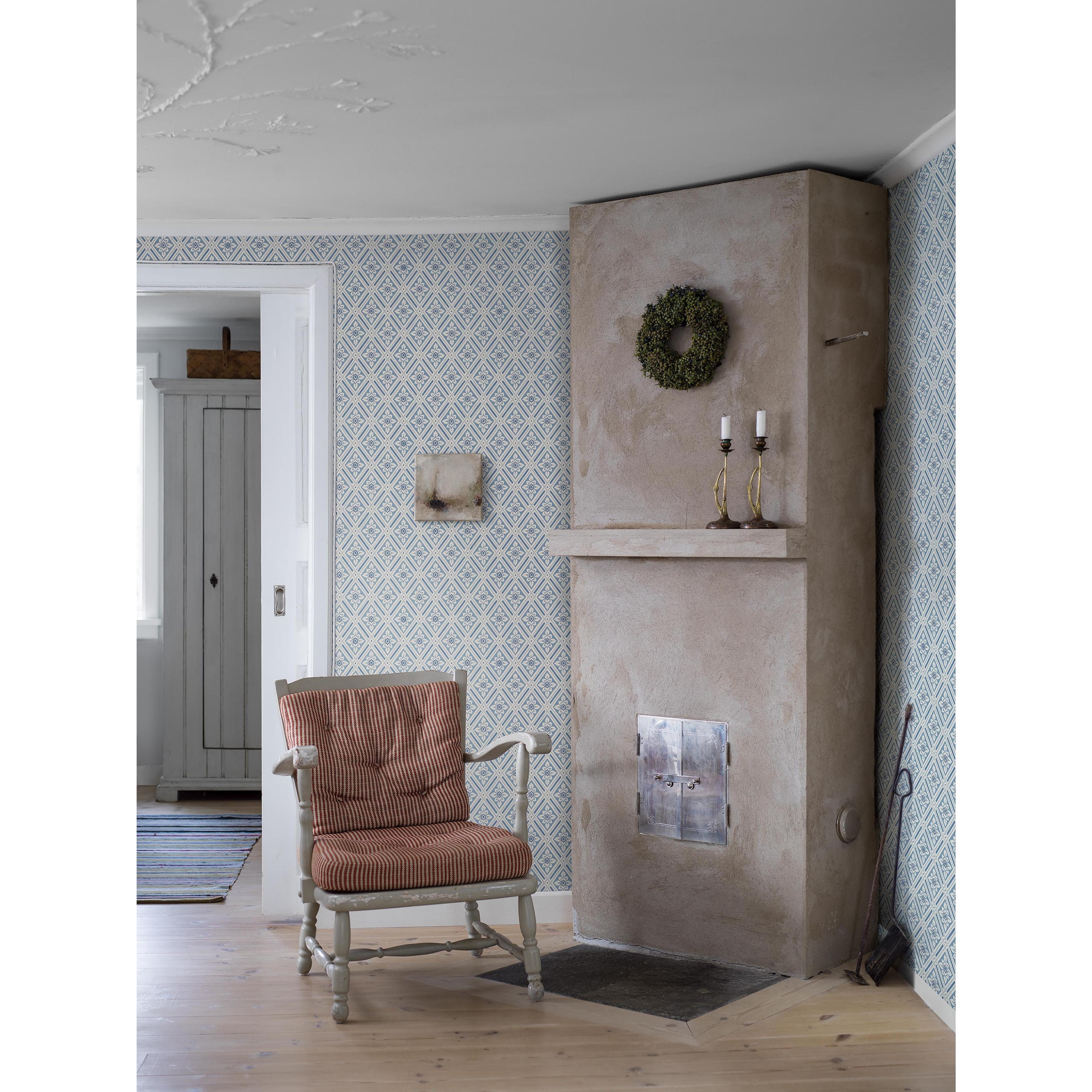 Ester, tapet tapet med medaljonger, trellis mönster i vit och blå. Från kollektionen Blue & White. Nonwoven-material med förskjuten passning. Passar i vardagsrum.​​​​‌﻿‍﻿​‍​‍‌‍﻿﻿‌﻿​‍‌‍‍‌‌‍‌﻿‌‍‍‌‌‍﻿‍​‍​‍​﻿‍‍​‍​‍‌﻿​﻿‌‍​‌‌‍﻿‍‌‍‍‌‌﻿‌​‌﻿‍‌​‍﻿‍‌‍‍‌‌‍﻿﻿​‍​‍​‍﻿​​‍​‍‌‍‍​‌﻿​‍‌‍‌‌‌‍‌‍​‍​‍​﻿‍‍​‍​‍‌‍‍​‌﻿‌​‌﻿‌​‌﻿​​‌﻿​﻿​﻿‍‍​‍﻿﻿​‍﻿﻿‌﻿‌﻿‌﻿‌﻿‌﻿‌﻿​‍﻿‍‌‍​﻿‌‍﻿﻿‌‍﻿​‌‍﻿﻿‌﻿​‍‌‍​‌‌‍﻿‌‌‍​‌​‍﻿‍‌﻿​﻿‌‍‌‌​‍﻿﻿‌﻿​﻿‌﻿‌​‌﻿‌‌‌‍‌​‌‍‍‌‌‍﻿﻿​‍﻿﻿‌‍‍‌‌‍﻿‍‌﻿‌​‌‍‌‌‌‍﻿‍‌﻿‌​​‍﻿﻿‌‍‌‌‌‍‌​‌‍‍‌‌﻿‌​​‍﻿﻿‌‍﻿‌‌‍﻿﻿‌‍‌​‌‍‌‌​﻿﻿‌‌﻿​​‌﻿​‍‌‍‌‌‌﻿​﻿‌‍‌‌‌‍﻿‍‌﻿‌​‌‍​‌‌﻿‌​‌‍‍‌‌‍﻿﻿‌‍﻿‍​﻿‍﻿‌‍‍‌‌‍‌​​﻿﻿‌‌‍‍‌‌‍﻿‌‌‍​‌‌‍‌﻿‌‍‌‌​‍﻿‌‌‍‌​​﻿‍‌‌‍​﻿‌‍‌​‌‍‌​‌‍​﻿​﻿‌﻿‌‍‌‍‌‍​﻿‌‍‌​​﻿‍​​﻿​‌‌‍​‍‌‍​‌‌‍‌‌​﻿‍‌‌‍‌‌‌‍‌‍​﻿‌‌​﻿​‍​﻿‌‌‌‍‌‌​﻿​﻿‌‍‌‍​﻿‌​​﻿‌﻿‌‍​﻿​﻿‌‍‌‍‌‍‌‍‌‌​﻿​‍​﻿‌﻿‌‍‌‌​﻿‍‌​﻿​‍​﻿​‍​﻿​﻿​﻿‌﻿​﻿‌‍​﻿​﻿​‍﻿‌​﻿​﻿​﻿​‍​﻿​​​﻿​​‌﻿‍​​﻿​﻿​﻿​‍​﻿​​​﻿​​​‍﻿‌‌‍‍‍‌﻿​​‌‍‌﻿​﻿‍﻿‌﻿‌​‌﻿‍‌‌﻿​​‌‍‌‌​﻿﻿‌‌﻿​﻿‌‍​‌‌‍﻿‍‌‍‍‌‌﻿‌​‌﻿‍‌​‍﻿‍‌‍‍‌‌‍﻿‌‌‍​‌‌‍‌﻿‌‍‌‌‌​​‌‌﻿​﻿‌﻿​﻿‌‍‌‌‌﻿‌​​﻿‍﻿‌﻿​​‌‍​‌‌﻿‌​‌‍‍​​﻿﻿‌‌‍​‌‌‍﻿​‌﻿‌​‌‌‌​‌‍‌‌‌﻿‍​‌﻿‌​​﻿﻿﻿‌‍​‍‌‍​‌‌﻿​﻿‌‍‌‌‌‌‌‌‌﻿​‍‌‍﻿​​﻿﻿‌‌‍‍​‌﻿‌​‌﻿‌​‌﻿​​‌﻿​﻿​‍‌‌​﻿​﻿‌​​‌​‍‌‌​﻿​‍‌​‌‍​‍‌‌​﻿​‍‌​‌‍‌﻿‌﻿‌﻿‌﻿‌﻿‌﻿​‍﻿‍‌‍​﻿‌‍﻿﻿‌‍﻿​‌‍﻿﻿‌﻿​‍‌‍​‌‌‍﻿‌‌‍​‌​‍﻿‍‌﻿​﻿‌‍‌‌​‍‌‌​﻿​‍‌​‌‍‌﻿​﻿‌﻿‌​‌﻿‌‌‌‍‌​‌‍‍‌‌‍﻿﻿​‍‌‍‌‍‍‌‌‍‌​​﻿﻿‌‌‍‍‌‌‍﻿‌‌‍​‌‌‍‌﻿‌‍‌‌​‍﻿‌‌‍‌​​﻿‍‌‌‍​﻿‌‍‌​‌‍‌​‌‍​﻿​﻿‌﻿‌‍‌‍‌‍​﻿‌‍‌​​﻿‍​​﻿​‌‌‍​‍‌‍​‌‌‍‌‌​﻿‍‌‌‍‌‌‌‍‌‍​﻿‌‌​﻿​‍​﻿‌‌‌‍‌‌​﻿​﻿‌‍‌‍​﻿‌​​﻿‌﻿‌‍​﻿​﻿‌‍‌‍‌‍‌‍‌‌​﻿​‍​﻿‌﻿‌‍‌‌​﻿‍‌​﻿​‍​﻿​‍​﻿​﻿​﻿‌﻿​﻿‌‍​﻿​﻿​‍﻿‌​﻿​﻿​﻿​‍​﻿​​​﻿​​‌﻿‍​​﻿​﻿​﻿​‍​﻿​​​﻿​​​‍﻿‌‌‍‍‍‌﻿​​‌‍‌﻿​‍‌‍‌﻿‌​‌﻿‍‌‌﻿​​‌‍‌‌​﻿﻿‌‌﻿​﻿‌‍​‌‌‍﻿‍‌‍‍‌‌﻿‌​‌﻿‍‌​‍﻿‍‌‍‍‌‌‍﻿‌‌‍​‌‌‍‌﻿‌‍‌‌‌​​‌‌﻿​﻿‌﻿​﻿‌‍‌‌‌﻿‌​​‍‌‍‌﻿​​‌‍​‌‌﻿‌​‌‍‍​​﻿﻿‌‌‍​‌‌‍﻿​‌﻿‌​‌‌‌​‌‍‌‌‌﻿‍​‌﻿‌​​‍‌‍‌﻿​​‌‍‌‌‌﻿​‍‌﻿​﻿‌﻿​​‌‍‌‌‌‍​﻿‌﻿‌​‌‍‍‌‌﻿‌‍‌‍‌‌​﻿﻿‌‌﻿​​‌﻿‌‌‌‍​‍‌‍﻿​‌‍‍‌‌﻿​﻿‌‍‍​‌‍‌‌‌‍‌​​‍​‍‌﻿﻿‌