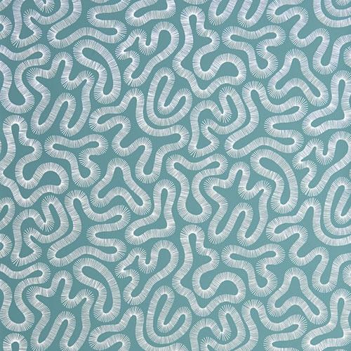Coral Teal tapet från Midbec med retro mönster i grön. Från kollektionen Pioneer. Nonwoven-material med förskjuten passning.