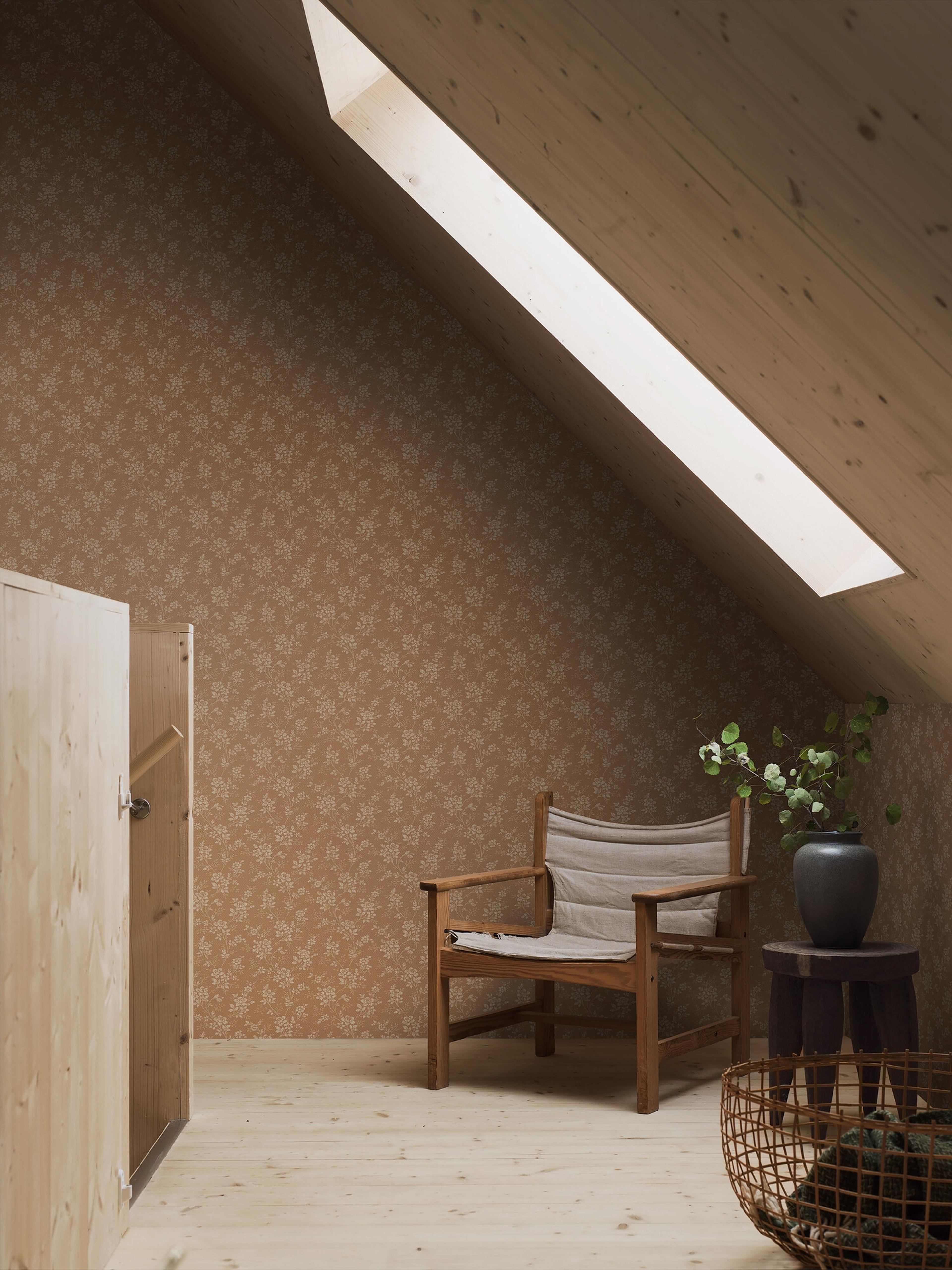 Hip Rose tapet med blommigt mönster i röd. Från kollektionen Woodland. Nonwoven-material med förskjuten passning.​​​​‌﻿‍﻿​‍​‍‌‍﻿﻿‌﻿​‍‌‍‍‌‌‍‌﻿‌‍‍‌‌‍﻿‍​‍​‍​﻿‍‍​‍​‍‌﻿​﻿‌‍​‌‌‍﻿‍‌‍‍‌‌﻿‌​‌﻿‍‌​‍﻿‍‌‍‍‌‌‍﻿﻿​‍​‍​‍﻿​​‍​‍‌‍‍​‌﻿​‍‌‍‌‌‌‍‌‍​‍​‍​﻿‍‍​‍​‍‌‍‍​‌﻿‌​‌﻿‌​‌﻿​​‌﻿​﻿​﻿‍‍​‍﻿﻿​‍﻿﻿‌﻿‌﻿‌﻿‌﻿‌﻿‌﻿​‍﻿‍‌‍​﻿‌‍﻿﻿‌‍﻿​‌‍﻿﻿‌﻿​‍‌‍​‌‌‍﻿‌‌‍​‌​‍﻿‍‌﻿​﻿‌‍‌‌​‍﻿﻿‌﻿​﻿‌﻿‌​‌﻿‌‌‌‍‌​‌‍‍‌‌‍﻿﻿​‍﻿﻿‌‍‍‌‌‍﻿‍‌﻿‌​‌‍‌‌‌‍﻿‍‌﻿‌​​‍﻿﻿‌‍‌‌‌‍‌​‌‍‍‌‌﻿‌​​‍﻿﻿‌‍﻿‌‌‍﻿﻿‌‍‌​‌‍‌‌​﻿﻿‌‌﻿​​‌﻿​‍‌‍‌‌‌﻿​﻿‌‍‌‌‌‍﻿‍‌﻿‌​‌‍​‌‌﻿‌​‌‍‍‌‌‍﻿﻿‌‍﻿‍​﻿‍﻿‌‍‍‌‌‍‌​​﻿﻿‌‌‍‍‌‌‍﻿‌‌‍​‌‌‍‌﻿‌‍‌‌​‍﻿‌‌‍‌‌​﻿​‌‌‍‌‌‌‍‌​​﻿​‌​﻿​​‌‍‌‌​﻿​‍​﻿‍‌‌‍‌‍​﻿‌‍​﻿​​​﻿‌‍​﻿‍‌​﻿​​‌‍​﻿​﻿‍‌‌‍‌​‌‍​﻿​﻿‌‌​﻿​﻿​﻿‌﻿​﻿‌​​﻿​​​﻿​﻿‌‍​﻿​﻿‌﻿‌‍​‌‌‍​‌​﻿‌‍‌‍‌​‌‍​‌​﻿​﻿​﻿‌​​﻿‌‌​﻿‌‌​﻿‍‌​﻿​‌‌‍​‍​﻿​‍​‍﻿‌​﻿​‌​﻿‌‌​﻿​​​﻿​​‌﻿‍​​﻿​‍​﻿​​​﻿​​​﻿​​​‍﻿‌‌‍‍‍‌﻿​​‌‍‌﻿​﻿‍﻿‌﻿‌​‌﻿‍‌‌﻿​​‌‍‌‌​﻿﻿‌‌﻿​﻿‌‍​‌‌‍﻿‍‌‍‍‌‌﻿‌​‌﻿‍‌​‍﻿‍‌‍‍‌‌‍﻿‌‌‍​‌‌‍‌﻿‌‍‌‌‌​​‌‌﻿​﻿‌﻿​﻿‌‍‌‌‌﻿‌​​﻿‍﻿‌﻿​​‌‍​‌‌﻿‌​‌‍‍​​﻿﻿‌‌‍​‌‌‍﻿​‌﻿‌​‌‌‌​‌‍‌‌‌﻿‍​‌﻿‌​​﻿﻿﻿‌‍​‍‌‍​‌‌﻿​﻿‌‍‌‌‌‌‌‌‌﻿​‍‌‍﻿​​﻿﻿‌‌‍‍​‌﻿‌​‌﻿‌​‌﻿​​‌﻿​﻿​‍‌‌​﻿​﻿‌​​‌​‍‌‌​﻿​‍‌​‌‍​‍‌‌​﻿​‍‌​‌‍‌﻿‌﻿‌﻿‌﻿‌﻿‌﻿​‍﻿‍‌‍​﻿‌‍﻿﻿‌‍﻿​‌‍﻿﻿‌﻿​‍‌‍​‌‌‍﻿‌‌‍​‌​‍﻿‍‌﻿​﻿‌‍‌‌​‍‌‌​﻿​‍‌​‌‍‌﻿​﻿‌﻿‌​‌﻿‌‌‌‍‌​‌‍‍‌‌‍﻿﻿​‍‌‍‌‍‍‌‌‍‌​​﻿﻿‌‌‍‍‌‌‍﻿‌‌‍​‌‌‍‌﻿‌‍‌‌​‍﻿‌‌‍‌‌​﻿​‌‌‍‌‌‌‍‌​​﻿​‌​﻿​​‌‍‌‌​﻿​‍​﻿‍‌‌‍‌‍​﻿‌‍​﻿​​​﻿‌‍​﻿‍‌​﻿​​‌‍​﻿​﻿‍‌‌‍‌​‌‍​﻿​﻿‌‌​﻿​﻿​﻿‌﻿​﻿‌​​﻿​​​﻿​﻿‌‍​﻿​﻿‌﻿‌‍​‌‌‍​‌​﻿‌‍‌‍‌​‌‍​‌​﻿​﻿​﻿‌​​﻿‌‌​﻿‌‌​﻿‍‌​﻿​‌‌‍​‍​﻿​‍​‍﻿‌​﻿​‌​﻿‌‌​﻿​​​﻿​​‌﻿‍​​﻿​‍​﻿​​​﻿​​​﻿​​​‍﻿‌‌‍‍‍‌﻿​​‌‍‌﻿​‍‌‍‌﻿‌​‌﻿‍‌‌﻿​​‌‍‌‌​﻿﻿‌‌﻿​﻿‌‍​‌‌‍﻿‍‌‍‍‌‌﻿‌​‌﻿‍‌​‍﻿‍‌‍‍‌‌‍﻿‌‌‍​‌‌‍‌﻿‌‍‌‌‌​​‌‌﻿​﻿‌﻿​﻿‌‍‌‌‌﻿‌​​‍‌‍‌﻿​​‌‍​‌‌﻿‌​‌‍‍​​﻿﻿‌‌‍​‌‌‍﻿​‌﻿‌​‌‌‌​‌‍‌‌‌﻿‍​‌﻿‌​​‍‌‍‌﻿​​‌‍‌‌‌﻿​‍‌﻿​﻿‌﻿​​‌‍‌‌‌‍​﻿‌﻿‌​‌‍‍‌‌﻿‌‍‌‍‌‌​﻿﻿‌‌﻿​​‌﻿‌‌‌‍​‍‌‍﻿​‌‍‍‌‌﻿​﻿‌‍‍​‌‍‌‌‌‍‌​​‍​‍‌﻿﻿‌