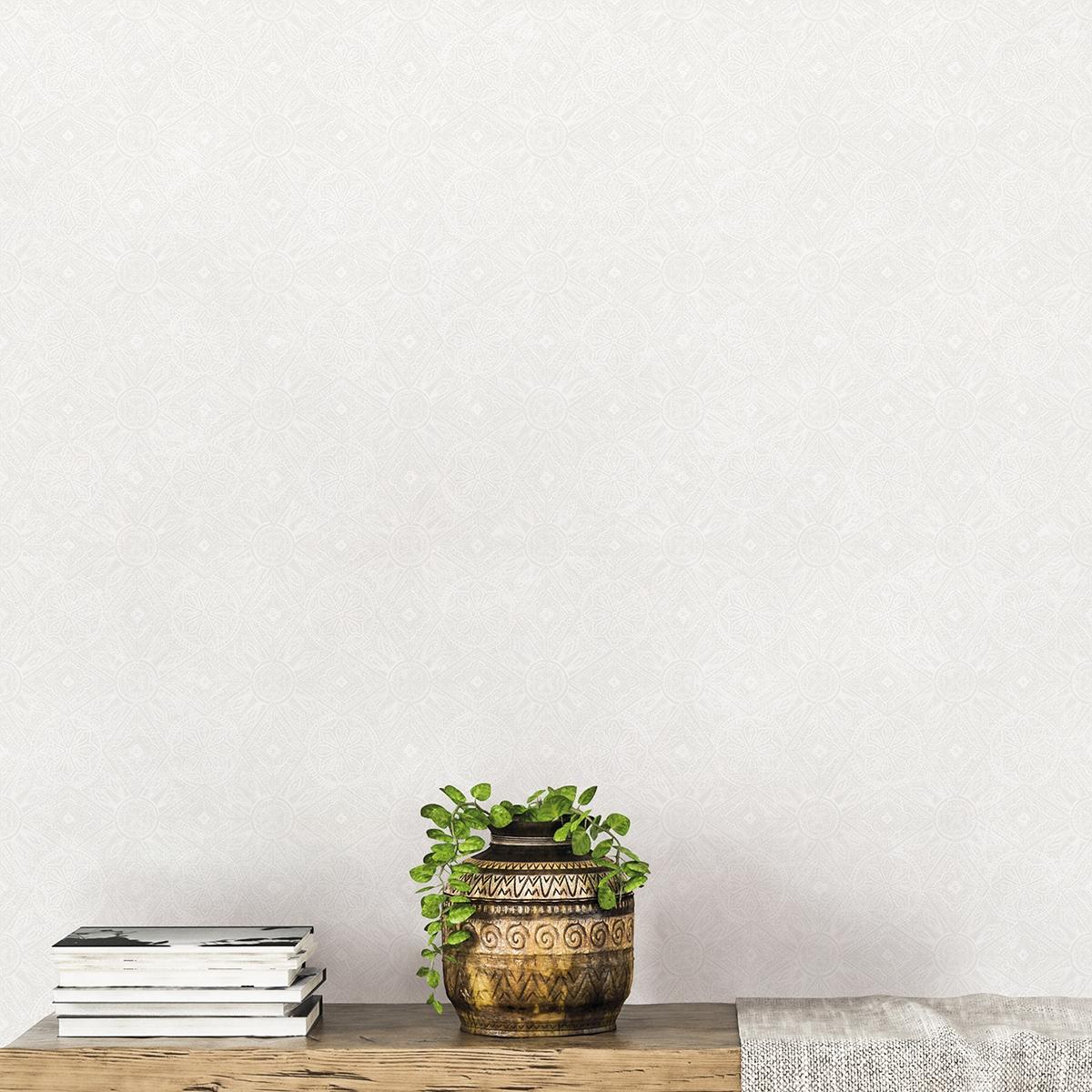 Moroccan Paisley tapet i vit tapet med paisley mönster i vit. Från kollektionen bazaar. Nonwoven-material med rak passning. Passar i vardagsrum och matsal.