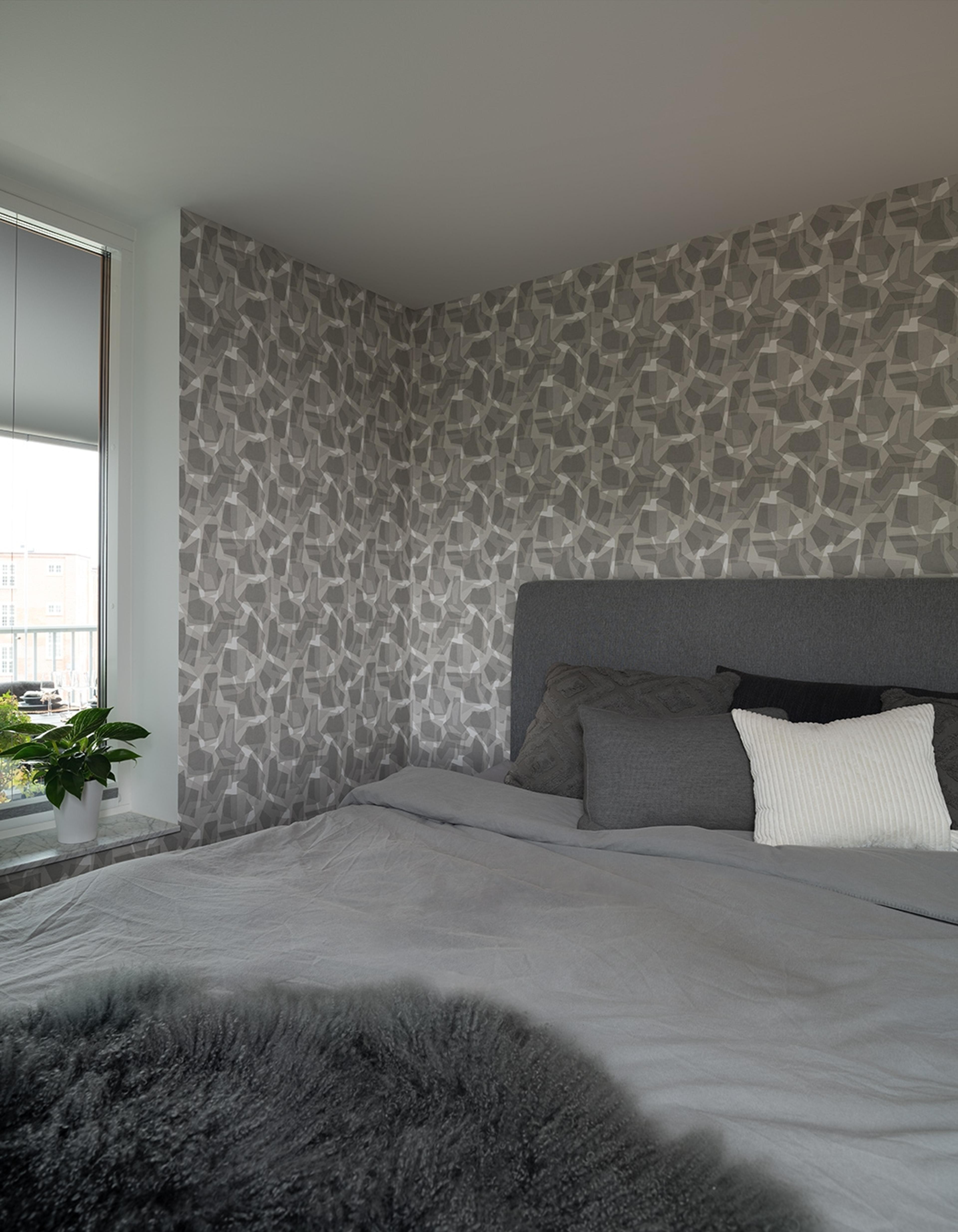 Camoflage tapet med geometriskt mönster i grå. Från kollektionen Elements. Nonwoven-material med rak passning.​​​​‌﻿‍﻿​‍​‍‌‍﻿﻿‌﻿​‍‌‍‍‌‌‍‌﻿‌‍‍‌‌‍﻿‍​‍​‍​﻿‍‍​‍​‍‌﻿​﻿‌‍​‌‌‍﻿‍‌‍‍‌‌﻿‌​‌﻿‍‌​‍﻿‍‌‍‍‌‌‍﻿﻿​‍​‍​‍﻿​​‍​‍‌‍‍​‌﻿​‍‌‍‌‌‌‍‌‍​‍​‍​﻿‍‍​‍​‍‌‍‍​‌﻿‌​‌﻿‌​‌﻿​​‌﻿​﻿​﻿‍‍​‍﻿﻿​‍﻿﻿‌﻿‌﻿‌﻿‌﻿‌﻿‌﻿​‍﻿‍‌‍​﻿‌‍﻿﻿‌‍﻿​‌‍﻿﻿‌﻿​‍‌‍​‌‌‍﻿‌‌‍​‌​‍﻿‍‌﻿​﻿‌‍‌‌​‍﻿﻿‌﻿​﻿‌﻿‌​‌﻿‌‌‌‍‌​‌‍‍‌‌‍﻿﻿​‍﻿﻿‌‍‍‌‌‍﻿‍‌﻿‌​‌‍‌‌‌‍﻿‍‌﻿‌​​‍﻿﻿‌‍‌‌‌‍‌​‌‍‍‌‌﻿‌​​‍﻿﻿‌‍﻿‌‌‍﻿﻿‌‍‌​‌‍‌‌​﻿﻿‌‌﻿​​‌﻿​‍‌‍‌‌‌﻿​﻿‌‍‌‌‌‍﻿‍‌﻿‌​‌‍​‌‌﻿‌​‌‍‍‌‌‍﻿﻿‌‍﻿‍​﻿‍﻿‌‍‍‌‌‍‌​​﻿﻿‌‌‍‍‌‌‍﻿‌‌‍​‌‌‍‌﻿‌‍‌‌​‍﻿‌‌‍‌‌​﻿‌‌​﻿‌‍​﻿​‌​﻿​﻿‌‍​‌‌‍‌​​﻿‌‌​﻿‍‌​﻿‌​‌‍​‌​﻿​‌‌‍​‌​﻿​‌‌‍‌​​﻿‌‍‌‍‌‍‌‍‌‌​﻿‍​​﻿​‍‌‍‌‌​﻿​‌​﻿​﻿​﻿​﻿​﻿​‌​﻿‌﻿​﻿‌‍​﻿‍​‌‍​‌​﻿​‌​﻿‌﻿‌‍​‌‌‍​‌‌‍​‍‌‍‌​‌‍‌‌​﻿‍​​﻿​‍‌‍​‍​﻿​‍​‍﻿‌​﻿​‌​﻿​​​﻿‌‌​﻿​​‌﻿‍​​﻿​‌​﻿​﻿​﻿‌‌​﻿​​​‍﻿‌‌‍‍‍‌﻿​​‌‍‌﻿​﻿‍﻿‌﻿‌​‌﻿‍‌‌﻿​​‌‍‌‌​﻿﻿‌‌﻿​﻿‌‍​‌‌‍﻿‍‌‍‍‌‌﻿‌​‌﻿‍‌​‍﻿‍‌‍‍‌‌‍﻿‌‌‍​‌‌‍‌﻿‌‍‌‌‌​​‌‌﻿​﻿‌﻿​﻿‌‍‌‌‌﻿‌​​﻿‍﻿‌﻿​​‌‍​‌‌﻿‌​‌‍‍​​﻿﻿‌‌‍​‌‌‍﻿​‌﻿‌​‌‌‌​‌‍‌‌‌﻿‍​‌﻿‌​​﻿﻿﻿‌‍​‍‌‍​‌‌﻿​﻿‌‍‌‌‌‌‌‌‌﻿​‍‌‍﻿​​﻿﻿‌‌‍‍​‌﻿‌​‌﻿‌​‌﻿​​‌﻿​﻿​‍‌‌​﻿​﻿‌​​‌​‍‌‌​﻿​‍‌​‌‍​‍‌‌​﻿​‍‌​‌‍‌﻿‌﻿‌﻿‌﻿‌﻿‌﻿​‍﻿‍‌‍​﻿‌‍﻿﻿‌‍﻿​‌‍﻿﻿‌﻿​‍‌‍​‌‌‍﻿‌‌‍​‌​‍﻿‍‌﻿​﻿‌‍‌‌​‍‌‌​﻿​‍‌​‌‍‌﻿​﻿‌﻿‌​‌﻿‌‌‌‍‌​‌‍‍‌‌‍﻿﻿​‍‌‍‌‍‍‌‌‍‌​​﻿﻿‌‌‍‍‌‌‍﻿‌‌‍​‌‌‍‌﻿‌‍‌‌​‍﻿‌‌‍‌‌​﻿‌‌​﻿‌‍​﻿​‌​﻿​﻿‌‍​‌‌‍‌​​﻿‌‌​﻿‍‌​﻿‌​‌‍​‌​﻿​‌‌‍​‌​﻿​‌‌‍‌​​﻿‌‍‌‍‌‍‌‍‌‌​﻿‍​​﻿​‍‌‍‌‌​﻿​‌​﻿​﻿​﻿​﻿​﻿​‌​﻿‌﻿​﻿‌‍​﻿‍​‌‍​‌​﻿​‌​﻿‌﻿‌‍​‌‌‍​‌‌‍​‍‌‍‌​‌‍‌‌​﻿‍​​﻿​‍‌‍​‍​﻿​‍​‍﻿‌​﻿​‌​﻿​​​﻿‌‌​﻿​​‌﻿‍​​﻿​‌​﻿​﻿​﻿‌‌​﻿​​​‍﻿‌‌‍‍‍‌﻿​​‌‍‌﻿​‍‌‍‌﻿‌​‌﻿‍‌‌﻿​​‌‍‌‌​﻿﻿‌‌﻿​﻿‌‍​‌‌‍﻿‍‌‍‍‌‌﻿‌​‌﻿‍‌​‍﻿‍‌‍‍‌‌‍﻿‌‌‍​‌‌‍‌﻿‌‍‌‌‌​​‌‌﻿​﻿‌﻿​﻿‌‍‌‌‌﻿‌​​‍‌‍‌﻿​​‌‍​‌‌﻿‌​‌‍‍​​﻿﻿‌‌‍​‌‌‍﻿​‌﻿‌​‌‌‌​‌‍‌‌‌﻿‍​‌﻿‌​​‍‌‍‌﻿​​‌‍‌‌‌﻿​‍‌﻿​﻿‌﻿​​‌‍‌‌‌‍​﻿‌﻿‌​‌‍‍‌‌﻿‌‍‌‍‌‌​﻿﻿‌‌﻿​​‌﻿‌‌‌‍​‍‌‍﻿​‌‍‍‌‌﻿​﻿‌‍‍​‌‍‌‌‌‍‌​​‍​‍‌﻿﻿‌