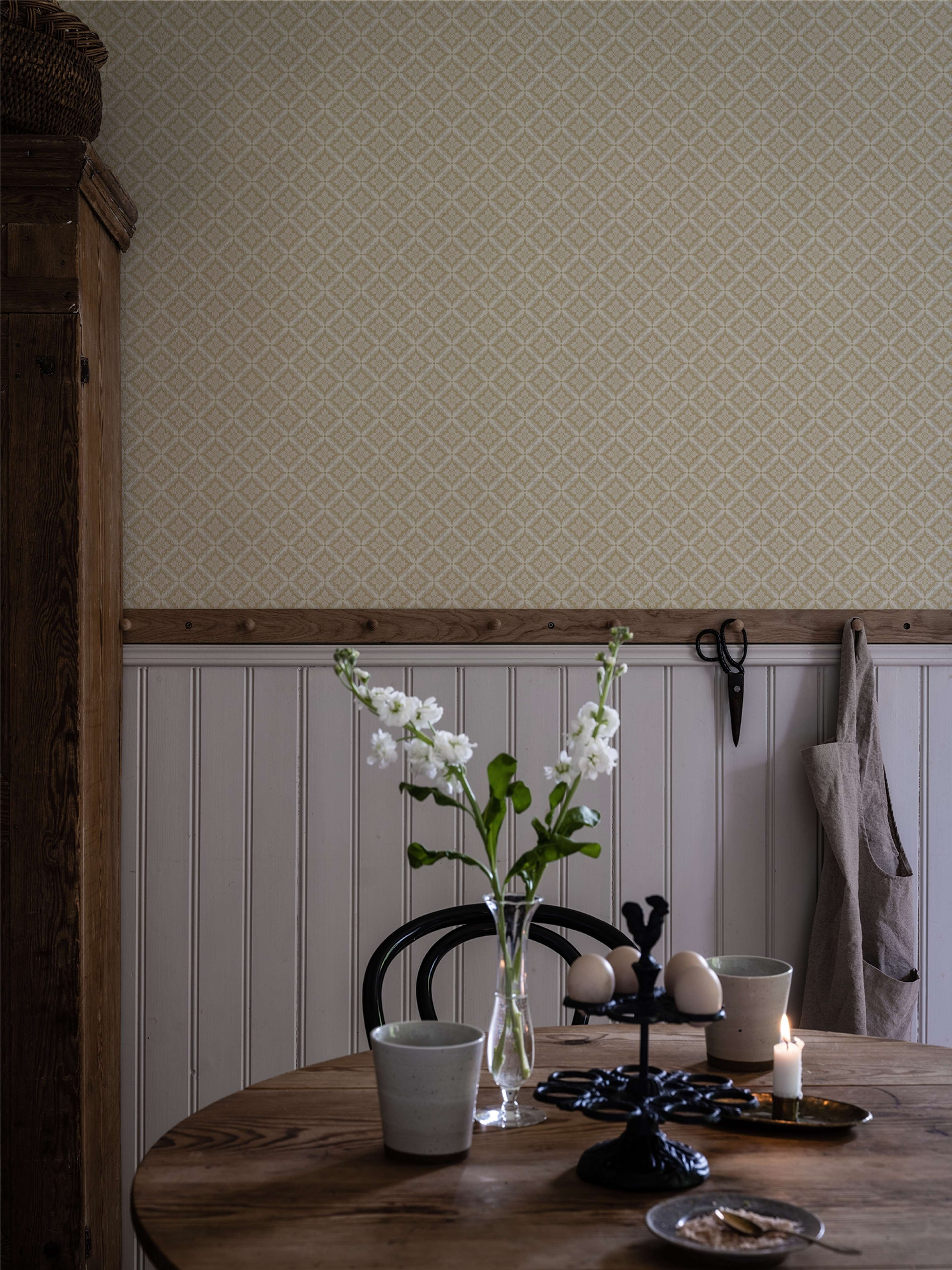 Ingrid Gul tapet med geometriskt mönster i gul. Från kollektionen Gammalsvenska klassiker 1850–1950. Nonwoven-material med rak passning. Passar i vardagsrum och matsal.​​​​‌﻿‍﻿​‍​‍‌‍﻿﻿‌﻿​‍‌‍‍‌‌‍‌﻿‌‍‍‌‌‍﻿‍​‍​‍​﻿‍‍​‍​‍‌﻿​﻿‌‍​‌‌‍﻿‍‌‍‍‌‌﻿‌​‌﻿‍‌​‍﻿‍‌‍‍‌‌‍﻿﻿​‍​‍​‍﻿​​‍​‍‌‍‍​‌﻿​‍‌‍‌‌‌‍‌‍​‍​‍​﻿‍‍​‍​‍‌‍‍​‌﻿‌​‌﻿‌​‌﻿​​‌﻿​﻿​﻿‍‍​‍﻿﻿​‍﻿﻿‌﻿‌﻿‌﻿‌﻿‌﻿‌﻿​‍﻿‍‌‍​﻿‌‍﻿﻿‌‍﻿​‌‍﻿﻿‌﻿​‍‌‍​‌‌‍﻿‌‌‍​‌​‍﻿‍‌﻿​﻿‌‍‌‌​‍﻿﻿‌﻿​﻿‌﻿‌​‌﻿‌‌‌‍‌​‌‍‍‌‌‍﻿﻿​‍﻿﻿‌‍‍‌‌‍﻿‍‌﻿‌​‌‍‌‌‌‍﻿‍‌﻿‌​​‍﻿﻿‌‍‌‌‌‍‌​‌‍‍‌‌﻿‌​​‍﻿﻿‌‍﻿‌‌‍﻿﻿‌‍‌​‌‍‌‌​﻿﻿‌‌﻿​​‌﻿​‍‌‍‌‌‌﻿​﻿‌‍‌‌‌‍﻿‍‌﻿‌​‌‍​‌‌﻿‌​‌‍‍‌‌‍﻿﻿‌‍﻿‍​﻿‍﻿‌‍‍‌‌‍‌​​﻿﻿‌‌‍‍‌‌‍﻿‌‌‍​‌‌‍‌﻿‌‍‌‌​‍﻿‌‌‍‌‌​﻿‌‍‌‍​‍​﻿​‍​﻿‌‌‌‍​‍‌‍‌‍​﻿‍​‌‍​﻿​﻿‌﻿​﻿‌‌‌‍​‍​﻿​‍​﻿​‌‌‍‌‌​﻿​‌‌‍‌‍​﻿​﻿‌‍​‌​﻿​​‌‍​‍​﻿​﻿​﻿​‌​﻿‌‌‌‍‌​​﻿‍‌​﻿​﻿​﻿​‌​﻿​﻿‌‍‌‌​﻿​​​﻿‍​​﻿‌﻿‌‍​‍​﻿‌‍​﻿‌﻿‌‍​‍​﻿​‌​﻿​‌​﻿​﻿​‍﻿‌​﻿​‌​﻿‌‌​﻿​​​﻿​​‌﻿‍​​﻿​‍​﻿​​​﻿​​​﻿​​​‍﻿‌‌‍‍‍‌﻿​​‌‍‌﻿​﻿‍﻿‌﻿‌​‌﻿‍‌‌﻿​​‌‍‌‌​﻿﻿‌‌﻿​﻿‌‍​‌‌‍﻿‍‌‍‍‌‌﻿‌​‌﻿‍‌​‍﻿‍‌‍‍‌‌‍﻿‌‌‍​‌‌‍‌﻿‌‍‌‌‌​​‌‌﻿​﻿‌﻿​﻿‌‍‌‌‌﻿‌​​﻿‍﻿‌﻿​​‌‍​‌‌﻿‌​‌‍‍​​﻿﻿‌‌‍​‌‌‍﻿​‌﻿‌​‌‌‌​‌‍‌‌‌﻿‍​‌﻿‌​​﻿﻿﻿‌‍​‍‌‍​‌‌﻿​﻿‌‍‌‌‌‌‌‌‌﻿​‍‌‍﻿​​﻿﻿‌‌‍‍​‌﻿‌​‌﻿‌​‌﻿​​‌﻿​﻿​‍‌‌​﻿​﻿‌​​‌​‍‌‌​﻿​‍‌​‌‍​‍‌‌​﻿​‍‌​‌‍‌﻿‌﻿‌﻿‌﻿‌﻿‌﻿​‍﻿‍‌‍​﻿‌‍﻿﻿‌‍﻿​‌‍﻿﻿‌﻿​‍‌‍​‌‌‍﻿‌‌‍​‌​‍﻿‍‌﻿​﻿‌‍‌‌​‍‌‌​﻿​‍‌​‌‍‌﻿​﻿‌﻿‌​‌﻿‌‌‌‍‌​‌‍‍‌‌‍﻿﻿​‍‌‍‌‍‍‌‌‍‌​​﻿﻿‌‌‍‍‌‌‍﻿‌‌‍​‌‌‍‌﻿‌‍‌‌​‍﻿‌‌‍‌‌​﻿‌‍‌‍​‍​﻿​‍​﻿‌‌‌‍​‍‌‍‌‍​﻿‍​‌‍​﻿​﻿‌﻿​﻿‌‌‌‍​‍​﻿​‍​﻿​‌‌‍‌‌​﻿​‌‌‍‌‍​﻿​﻿‌‍​‌​﻿​​‌‍​‍​﻿​﻿​﻿​‌​﻿‌‌‌‍‌​​﻿‍‌​﻿​﻿​﻿​‌​﻿​﻿‌‍‌‌​﻿​​​﻿‍​​﻿‌﻿‌‍​‍​﻿‌‍​﻿‌﻿‌‍​‍​﻿​‌​﻿​‌​﻿​﻿​‍﻿‌​﻿​‌​﻿‌‌​﻿​​​﻿​​‌﻿‍​​﻿​‍​﻿​​​﻿​​​﻿​​​‍﻿‌‌‍‍‍‌﻿​​‌‍‌﻿​‍‌‍‌﻿‌​‌﻿‍‌‌﻿​​‌‍‌‌​﻿﻿‌‌﻿​﻿‌‍​‌‌‍﻿‍‌‍‍‌‌﻿‌​‌﻿‍‌​‍﻿‍‌‍‍‌‌‍﻿‌‌‍​‌‌‍‌﻿‌‍‌‌‌​​‌‌﻿​﻿‌﻿​﻿‌‍‌‌‌﻿‌​​‍‌‍‌﻿​​‌‍​‌‌﻿‌​‌‍‍​​﻿﻿‌‌‍​‌‌‍﻿​‌﻿‌​‌‌‌​‌‍‌‌‌﻿‍​‌﻿‌​​‍‌‍‌﻿​​‌‍‌‌‌﻿​‍‌﻿​﻿‌﻿​​‌‍‌‌‌‍​﻿‌﻿‌​‌‍‍‌‌﻿‌‍‌‍‌‌​﻿﻿‌‌﻿​​‌﻿‌‌‌‍​‍‌‍﻿​‌‍‍‌‌﻿​﻿‌‍‍​‌‍‌‌‌‍‌​​‍​‍‌﻿﻿‌