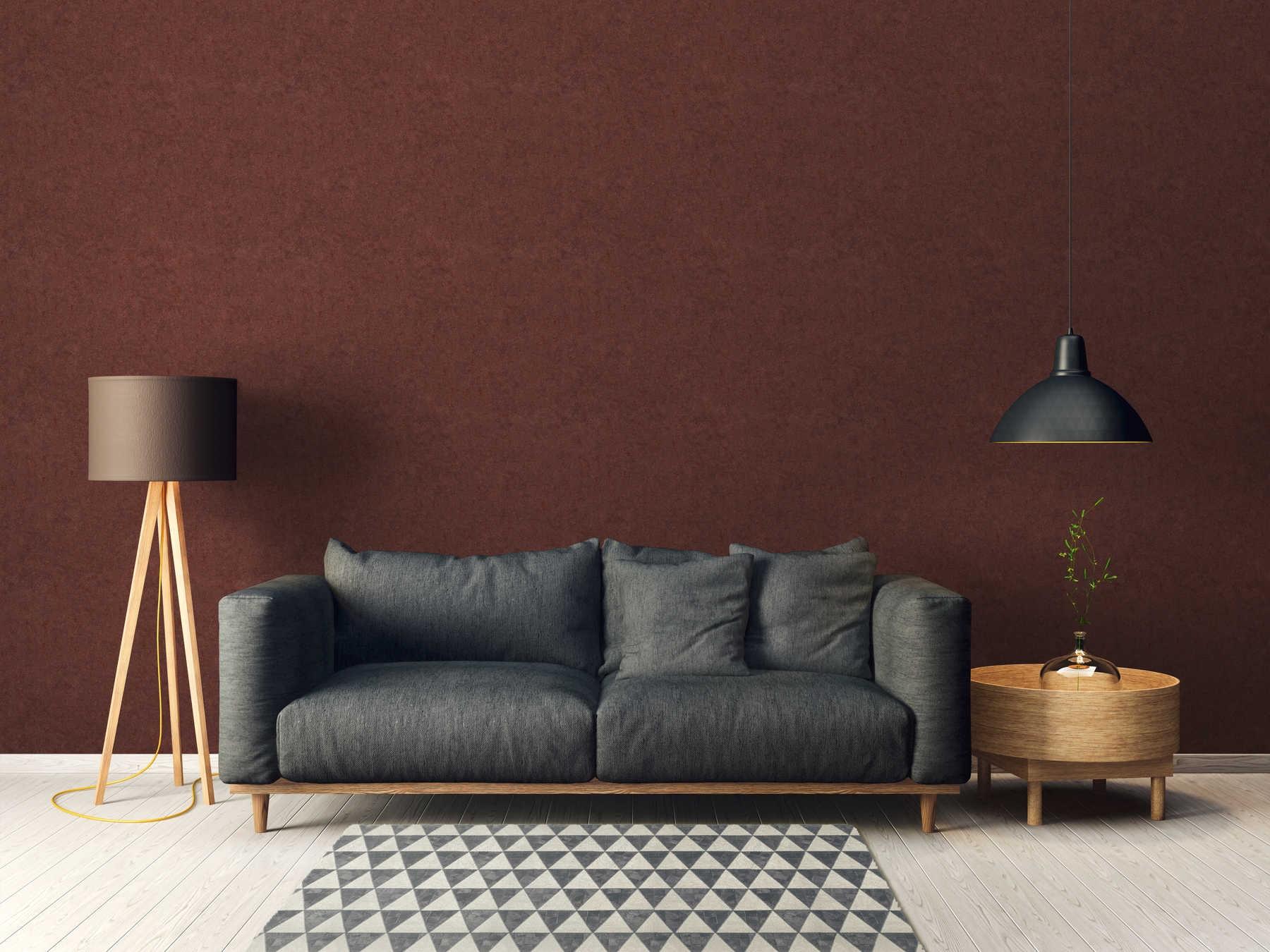 StructureUni, strukturtapet i röd tapet enfärgad i röd. Från kollektionen history of art. Nonwoven-material med förskjuten passning. Passar i vardagsrum och matsal.