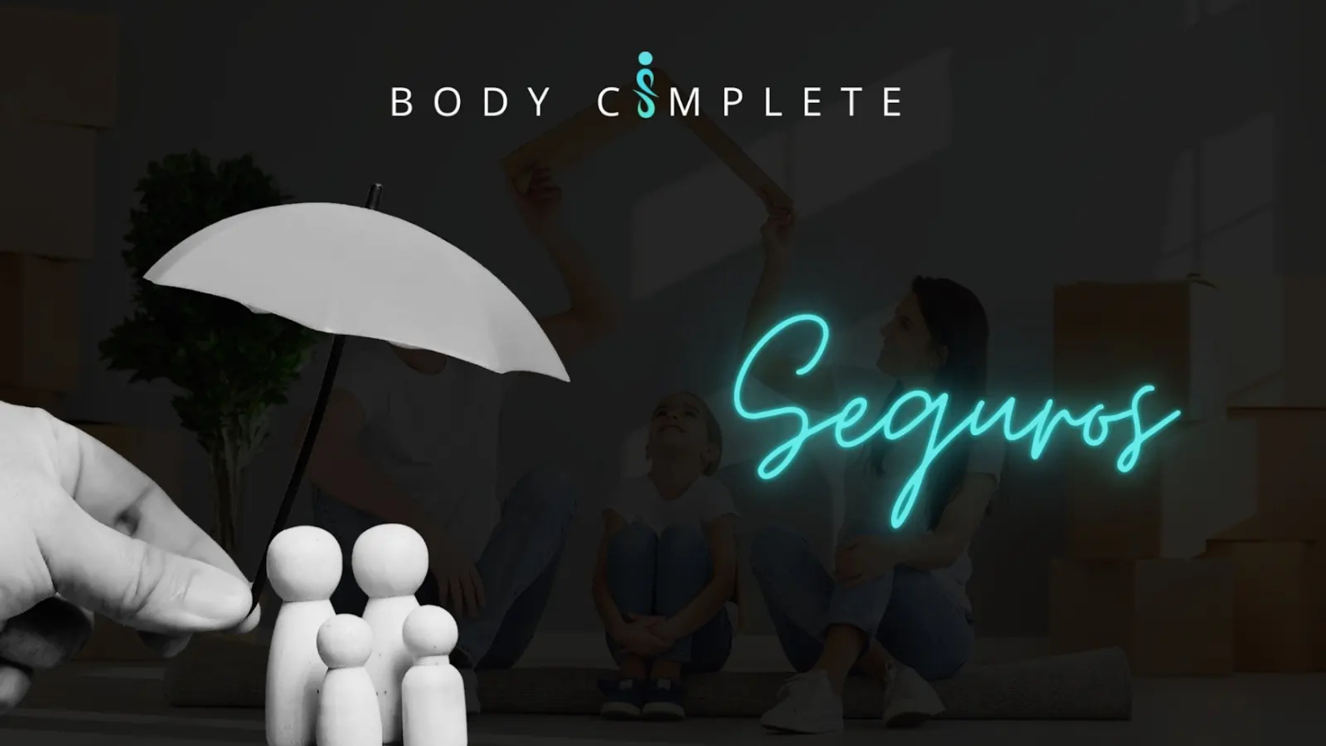 Familia protegida bajo un paraguas, simbolizando seguridad, prevención y bienestar familiar con los planes de Body Complete.