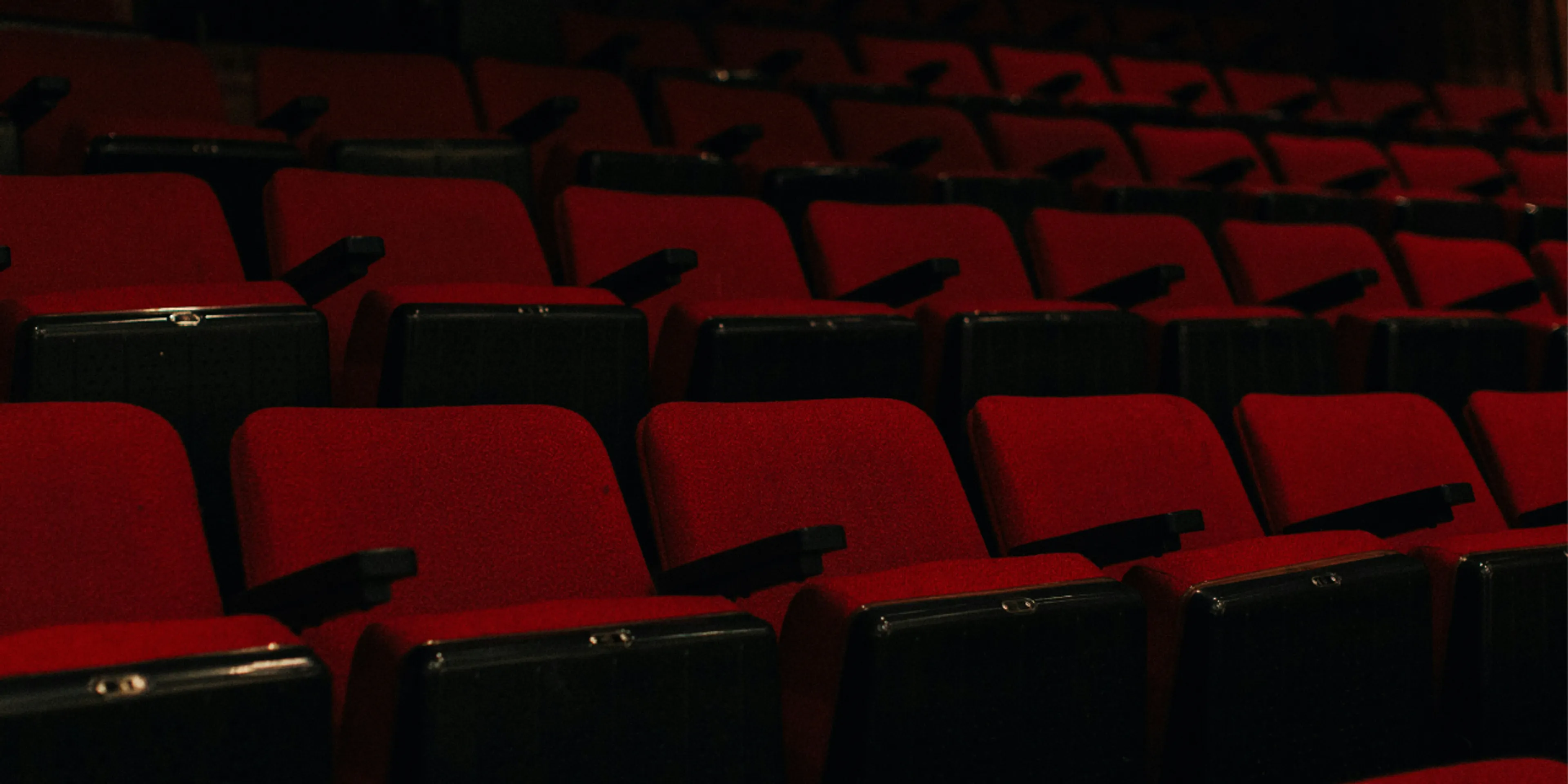 Butacas de cine rojas